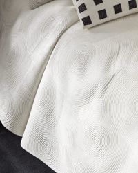 Einar Velvet Coverlet, King