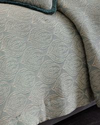 Lumina Queen Bed Cover