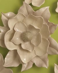Magnolia Wall Flower