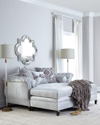 Duncan Tufted Chaise