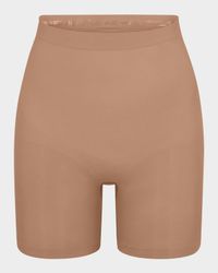Seamless Sculpt Mid-Thigh Shorts