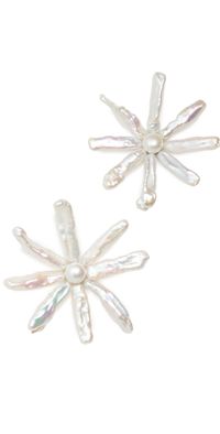 Simone Rocha Blooming Flower Pearl Earrings Pearl One Size