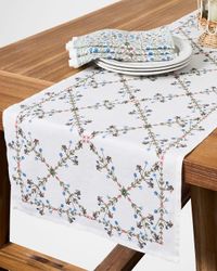 Villa Seville Table Runner, 18" x 90"