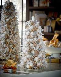 18" Winter Splendor Tree Christmas Decoration