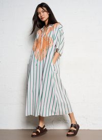 V De Vinster - Robe large brodée en coton - Taille M - Orange