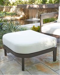 Capri Ottoman
