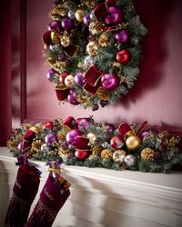 Plum Christmas 46" Mantel Garland
