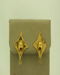 22K YG EARRINGS