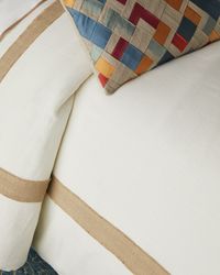 Brady Duvet, Queen