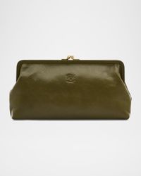 Classic Vaccjetta Leather Clutch Bag