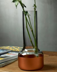 Contour Bud Vase
