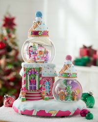 Gingerbread Holiday Home Snowglobe