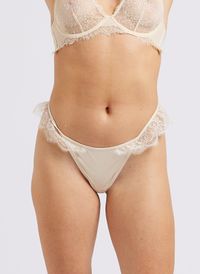 Love Stories - String satiné en dentelle - Taille 3 - Blanc
