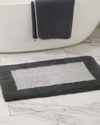 Bicolor Bath Rug, 20" x 31"