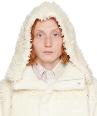 young n sang Capuche beige en fourrure synthétique