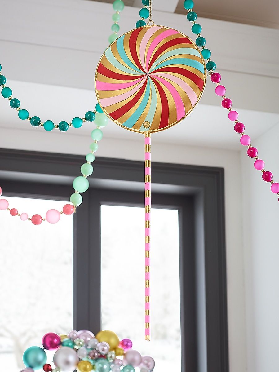Swirl Lollipop Christmas Display