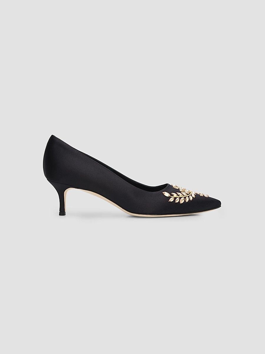 Women's Pasadislo Embellished Pumps - Black - Size 7