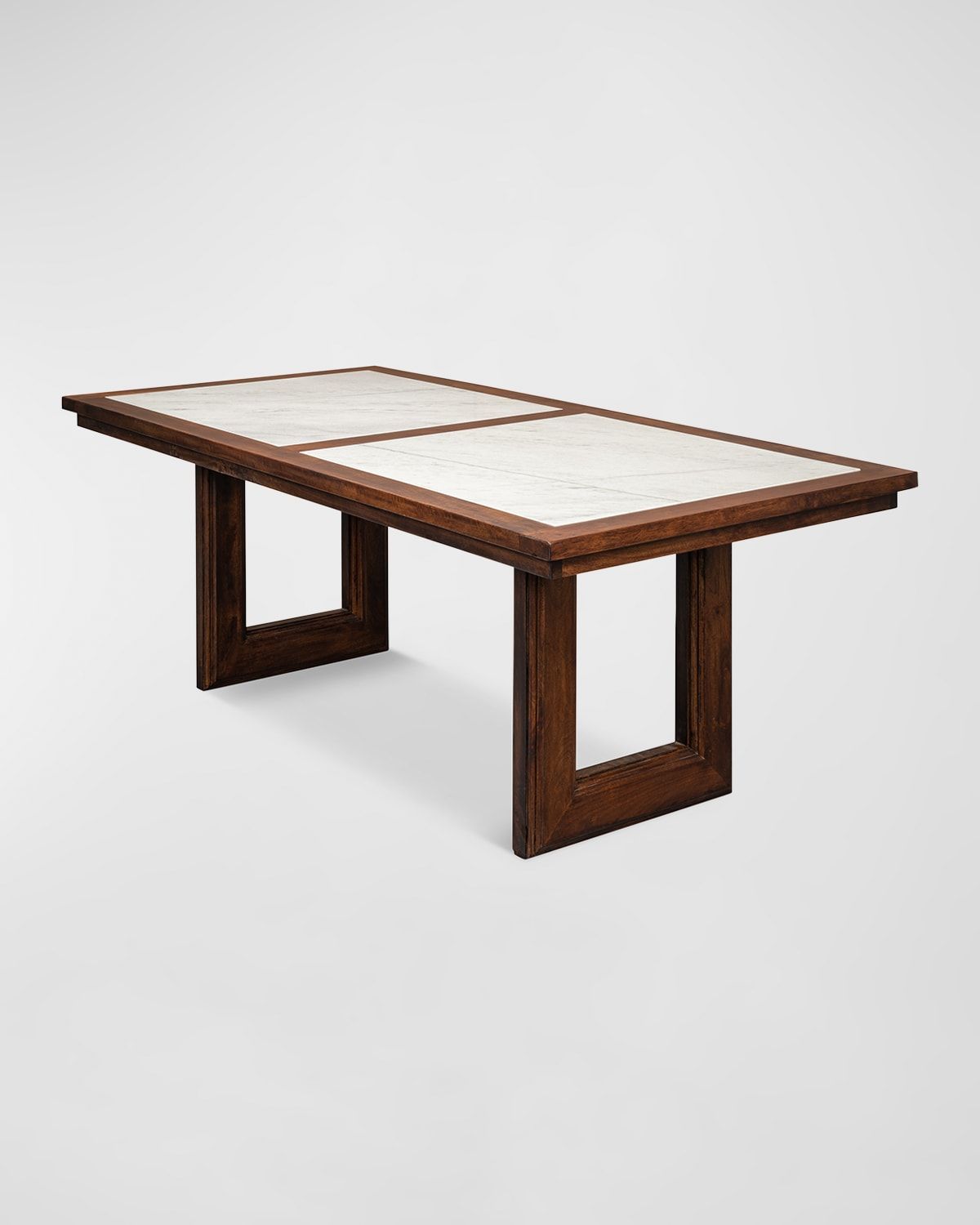 Versatilis Dining Table