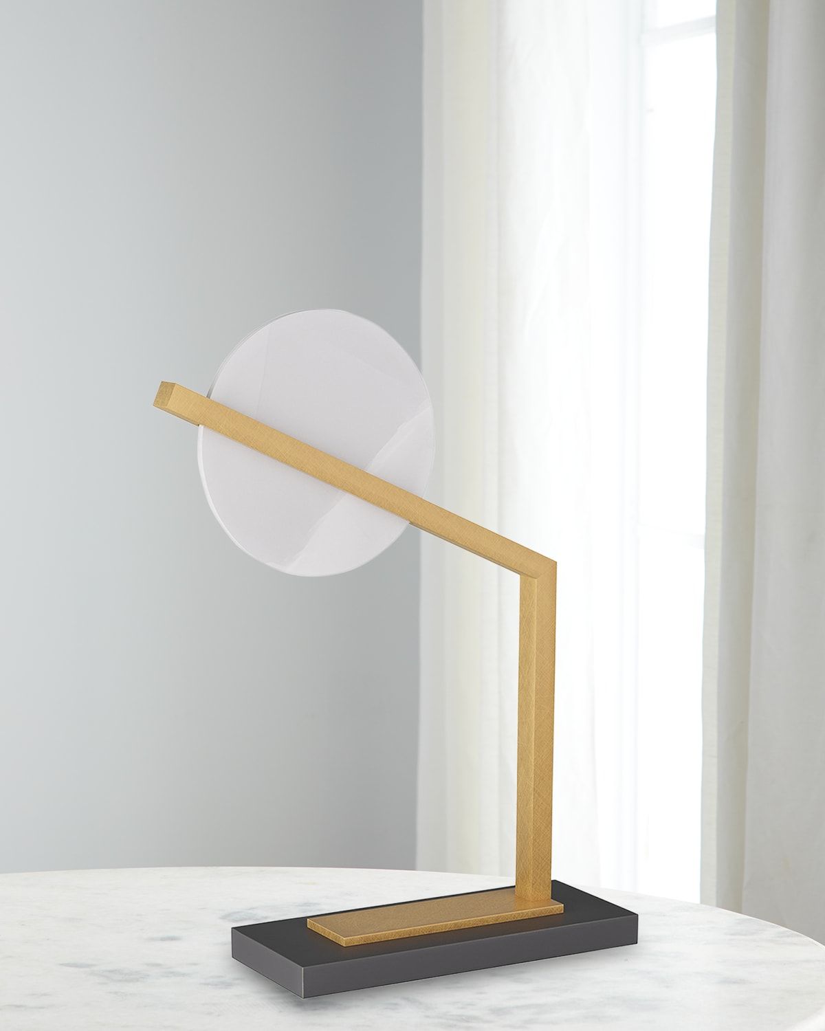 Zahar Desk Lamp