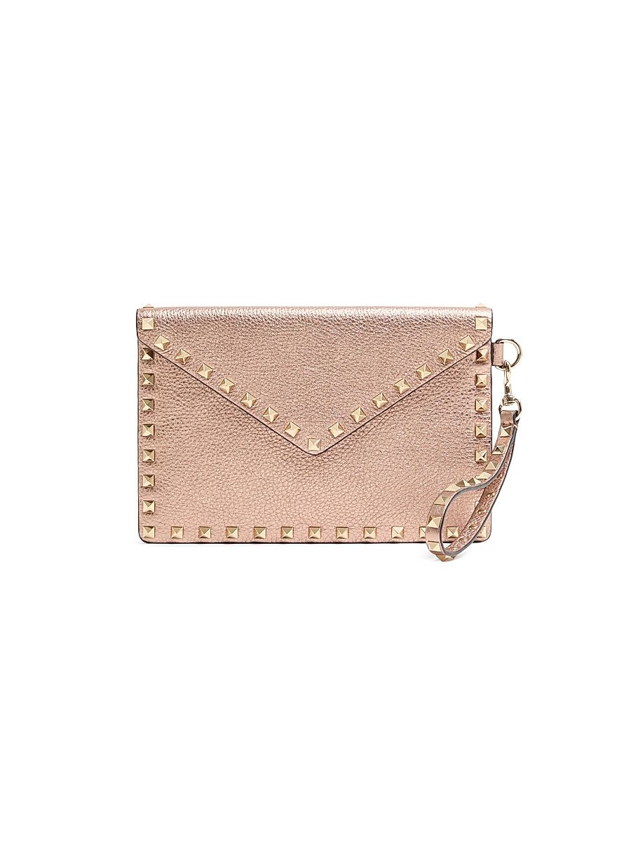 Women's Rockstud Laminated Grainy Calfskin Clutch Bag - Rose Cannelle