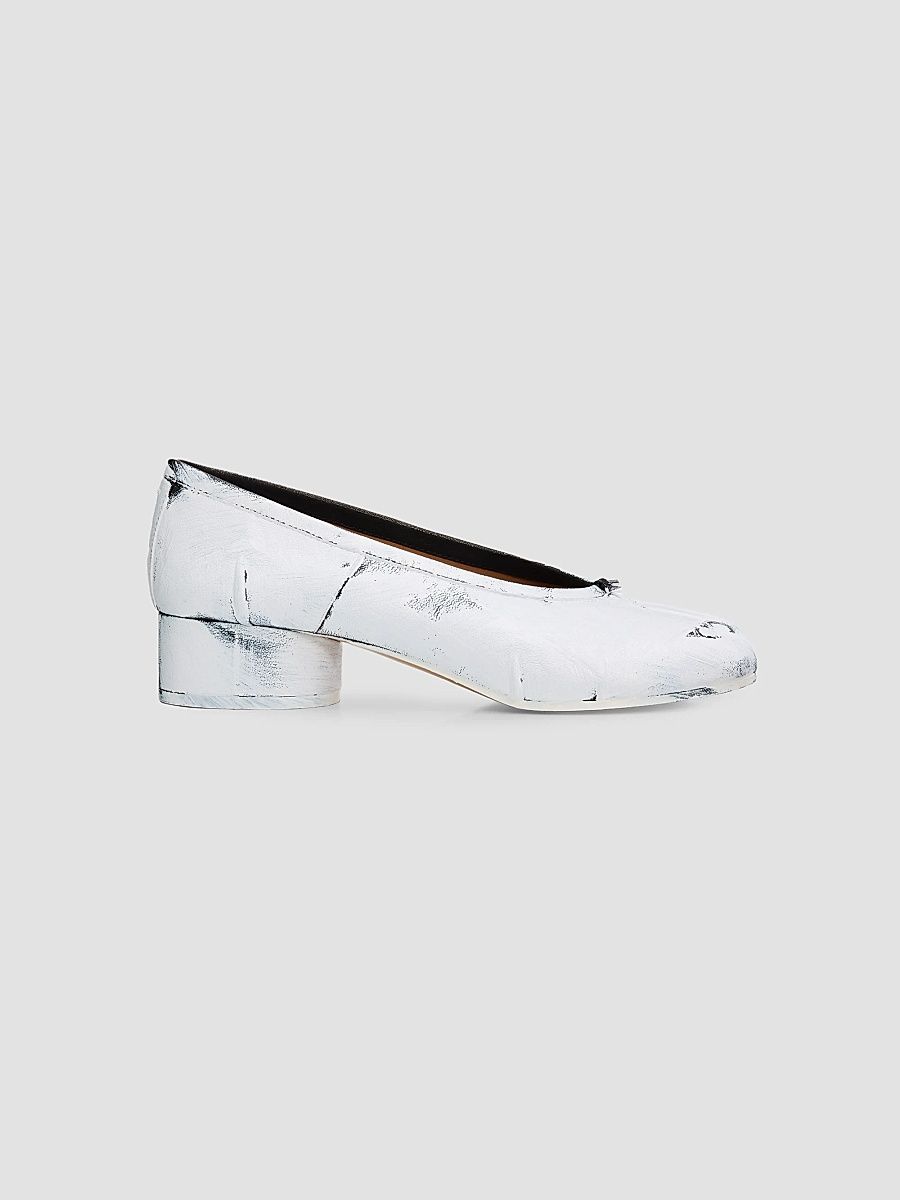 Maison Margiela Women's Tabi 35MM Painted Print Leather Pumps - Black White - Size 9