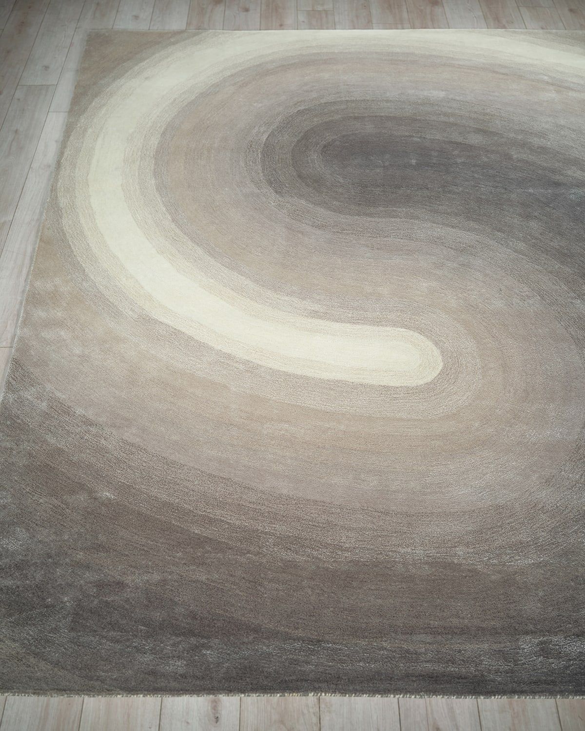 Mitomo Hand-Tufted Charcoal & Ivory Rug