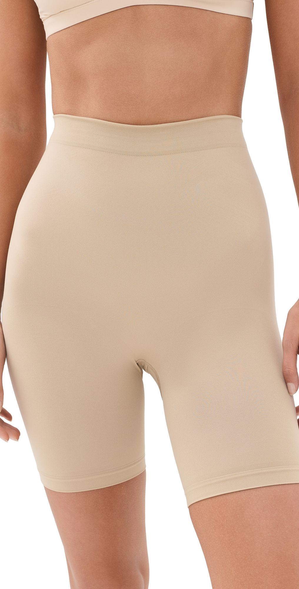 SKIMS Mid Thigh Shorts Clay S