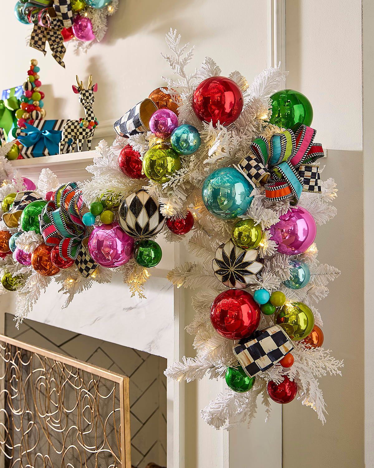 Horizon Abstracto" Framed Giclee Print on Canvas|sku233190956|Home|Decor~~Wall Art|https://click.linksynergy.com/link?id=5kmZvs*tiSs&offerid=1841536.250035250924193249904691&type=15&murl=https%3A%2F%2Fwww.neimanmarcus.com%2Fp%2Fthe-oliver-gal-artist-co-horizon-abstracto-framed-giclee-print-on-canvas-prod280610189%3FpimId%3D401257333536|https://media.neimanmarcus.com/f_auto,q_auto/w_1200,h_1500/01/nm_5016327_100134_m||Horizon Abstracto & nbsp;is a giclée print on canvas & nbsp;embellished & nbsp;with hand-applied translucent glitter Encased in a handcrafted metallic silver wood & nbsp;floating frame for a gallery-like look Approx. 37"W x 2.0"D x 25"T Landscape orientation Affixed with D-ring hangers Includes hanging hardware Wipe clean Weight, 6.0 lbs Made in USA Boxed weight, approximately 8.0 lbs|Horizon Abstracto & nbsp;is a giclée print on canvas & nbsp;embellished & nbsp;with hand-applied translucent glitter Encased in a handcrafted metallic silver wood & nbsp;floating frame for a gallery-like look Approx. 37"W x 2.0"D x 25"T Landscape orientation Affixed with D-ring hangers Includes hanging hardware Wipe clean Weight, 6.0 lbs Made in USA Boxed weight, approximately 8.0 lbs||||670.00|||The Oliver Gal Artist Co.|||006578200K9AKVN|The Oliver Gal Artist Co.||in-stock|00400256131754|70|USD|https://media.neimanmarcus.com/f_auto,q_auto,w_1024,h_1024/w_1200,h_1500/01/nm_5016327_100134_a > https://media.neimanmarcus.com/f_auto,q_auto,w_1024,h_1024/w_1200,h_1500/01/nm_5016327_100134_b > https://media.neimanmarcus.com/f_auto,q_auto,w_1024,h_1024/w_1200,h_1500/01/nm_5016327_100134_c|https://ad.linksynergy.com/fs-bin/show?id=5kmZvs*tiSs&bids=1841536.250035250924193249904691|prod280610189|Home > Decor > Wall Art||"Horizon Abstracto" Framed Giclee Print on Canvas||||||
250035918776787355891014|Rose Belted Pineapple-Print A-Line Dress|sku233190977|Women's Clothing|Dresses|https://click.linksynergy.com/link?id=5kmZvs*tiSs&offerid=1841536.250035918776787355891014&type=15&murl=https%3A%2F%2Fwww.neimanmarcus.com%2Fp%2Fsamantha-sung-rose-belted-pineapple-print-a-line-dress-prod269590390%3FpimId%3D401257355095|https://media.neimanmarcus.com/f_auto,q_auto/w_1200,h_1500/01/nm_4739942_100070_m||Samantha Sung "Rose" dress features a pineapple print Comes with a matching belt and self-tie sash Jewel neckline Sleeveless On-seam pockets Hem falls around the knee A-line silhouette Invisible back zipper Cotton/polyester Unlined Machine wash tumble dry Imported Model is 5 & apos;10"/177cm.|Samantha Sung "Rose" dress features a pineapple print Comes with a matching belt and self-tie sash Jewel neckline Sleeveless On-seam pockets Hem falls around the knee A-line silhouette Invisible back zipper Cotton/polyester Unlined Machine wash tumble dry Imported Model is 5 & apos;10"/177cm.|585|amount|390.00|975.00|||Samantha Sung|||ROSE|Samantha Sung||in-stock|08800290573695|60|USD|https://media.neimanmarcus.com/f_auto,q_auto,w_1024,h_1024/w_1200,h_1500/01/nm_4739942_100070_a > https://media.neimanmarcus.com/f_auto,q_auto,w_1024,h_1024/w_1200,h_1500/01/nm_4739942_100070_b > https://media.neimanmarcus.com/f_auto,q_auto,w_1024,h_1024/w_1200,h_1500/01/nm_4739942_100070_c > https://media.neimanmarcus.com/f_auto,q_auto,w_1024,h_1024/w_1200,h_1500/01/nm_4739942_100070_z|https://ad.linksynergy.com/fs-bin/show?id=5kmZvs*tiSs&bids=1841536.250035918776787355891014|prod269590390|Women's Clothing > Dresses|8|Cotton|MARSEILLES PAISLEY BIG|female||||
250031645088078466762509|Kingsley Charm Necklace|sku233190990|Jewelry|Necklaces|https://click.linksynergy.com/link?id=5kmZvs*tiSs&offerid=1841536.250031645088078466762509&type=15&murl=https%3A%2F%2Fwww.neimanmarcus.com%2Fp%2Felizabeth-cole-kingsley-charm-necklace-prod280610199%3FpimId%3D401257362178|https://media.neimanmarcus.com/f_auto,q_auto/w_1200,h_1500/01/nm_5017112_100602_m||Elizabeth Cole charm necklace Necklace length: approx. 17.5 inches 24-karat gold-plated brass Adjustable length Lobster clasp Made in USA|Elizabeth Cole charm necklace Necklace length: approx. 17.5 inches 24-karat gold-plated brass Adjustable length Lobster clasp Made in USA||||438.00|||Elizabeth Cole|||PF25N26-GLD|Elizabeth Cole||in-stock|00811967038520||USD||https://ad.linksynergy.com/fs-bin/show?id=5kmZvs*tiSs&bids=1841536.250031645088078466762509|prod280610199|||||||||
2500310364267882621854256|Men & apos;s Thresher Seersucker Short-Sleeve Shirt|sku233191027|Men|Clothing~~Shirts|https://click.linksynergy.com/link?id=5kmZvs*tiSs&offerid=1841536.2500310364267882621854256&type=15&murl=https%3A%2F%2Fwww.neimanmarcus.com%2Fp%2Frobert-graham-mens-thresher-seersucker-short-sleeve-shirt-prod286400223%3FpimId%3D401257330900|https://media.neimanmarcus.com/f_auto,q_auto/w_1200,h_1500/01/nm_4996214_100380_m||Easy, breezy seersucker is this season & apos;s must-have fabric. Wear this quintessentially summer style to your next event and enjoy looking and feeling cool. Choose a thresher button down in your favorite color or collect them all. Pair back to the matching shorts for head-to-toe style. &nbsp; Robert Graham "Thresher" casual button-down & nbsp;shirt in solid seersucker fabric Signature & nbsp;contrast accent under the collar and sleeve Point collar Button placket Short sleeves Shirttail hem C|Easy, breezy seersucker is this season & apos;s must-have fabric. Wear this quintessentially summer style to your next event and enjoy looking and feeling cool. Choose a thresher button down in your favorite color or collect them all. Pair back to the matching shorts for head-to-toe style. &nbsp; Robert Graham "Thresher" casual button-down & nbsp;shirt in solid seersucker fabric Signature & nbsp;contrast accent under the collar and sleeve Point collar Button placket Short sleeves Shirttail hem Classic fit Cotton/spandex Machine wash cold Imported|94.01|amount|93.99|188.00|||Robert Graham|||S25206C-410|Robert Graham||in-stock|00193932918106|60|USD|https://media.neimanmarcus.com/f_auto,q_auto,w_1024,h_1024/w_1200,h_1500/01/nm_4996214_100380_a > https://media.neimanmarcus.com/f_auto,q_auto,w_1024,h_1024/w_1200,h_1500/01/nm_4996214_100380_b > https://media.neimanmarcus.com/f_auto,q_auto,w_1024,h_1024/w_1200,h_1500/01/nm_4996214_100380_c|https://ad.linksynergy.com/fs-bin/show?id=5kmZvs*tiSs&bids=1841536.2500310364267882621854256|prod286400223|Men > Clothing > Shirts|MEDIUM|Cotton|NAVY|male||||
2500315186130729560918224|Lux Buckle-Strap Cowl Tank Top|sku233191072|Women's Clothing|Tops|https://click.linksynergy.com/link?id=5kmZvs*tiSs&offerid=1841536.2500315186130729560918224&type=15&murl=https%3A%2F%2Fwww.neimanmarcus.com%2Fp%2Flagence-lux-buckle-strap-cowl-tank-top-prod280610211%3FpimId%3D401257326491|https://media.neimanmarcus.com/f_auto,q_auto/w_1200,h_1500/01/nm_5016162_100369_m||L & apos;Agence tank top framed with adjustable faux leather (PU) buckle straps & nbsp; Cowl neckline Sleeveless Relaxed fit Hip length Slipover style Silk Dry clean Imported|L & apos;Agence tank top framed with adjustable faux leather (PU) buckle straps & nbsp; Cowl neckline Sleeveless Relaxed fit Hip length Slipover style Silk Dry clean Imported|150|amount|100.00|250.00|||L & apos;Agence|||40592CLW|L & apos;Agence||in-stock|00198612116735|60|USD|https://media.neimanmarcus.com/f_auto,q_auto,w_1024,h_1024/w_1200,h_1500/01/nm_5016162_100369_a > https://media.neimanmarcus.com/f_auto,q_auto,w_1024,h_1024/w_1200,h_1500/01/nm_5016162_100369_b > https://media.neimanmarcus.com/f_auto,q_auto,w_1024,h_1024/w_1200,h_1500/01/nm_5016162_100369_c > https://media.neimanmarcus.com/f_auto,q_auto,w_1024,h_1024/w_1200,h_1500/01/nm_5016162_100369_z > https://media.neimanmarcus.com/f_auto,q_auto,w_1024,h_1024/w_1200,h_1500/01/nm_5016162_100369_h|https://ad.linksynergy.com/fs-bin/show?id=5kmZvs*tiSs&bids=1841536.2500315186130729560918224|prod280610211|Women's Clothing > Tops|SMALL|Silk|SAGE|female||||
250037030600391342954431|Lux Buckle-Strap Cowl Tank Top|sku233191073|Women's Clothing|Tops|https://click.linksynergy.com/link?id=5kmZvs*tiSs&offerid=1841536.250037030600391342954431&type=15&murl=https%3A%2F%2Fwww.neimanmarcus.com%2Fp%2Flagence-lux-buckle-strap-cowl-tank-top-prod280610211%3FpimId%3D401257326507|https://media.neimanmarcus.com/f_auto,q_auto/w_1200,h_1500/01/nm_5016162_100369_m||L & apos;Agence tank top framed with adjustable faux leather (PU) buckle straps & nbsp; Cowl neckline Sleeveless Relaxed fit Hip length Slipover style Silk Dry clean Imported|L & apos;Agence tank top framed with adjustable faux leather (PU) buckle straps & nbsp; Cowl neckline Sleeveless Relaxed fit Hip length Slipover style Silk Dry clean Imported|150|amount|100.00|250.00|||L & apos;Agence|||40592CLW|L & apos;Agence||in-stock|00198612116742|60|USD|https://media.neimanmarcus.com/f_auto,q_auto,w_1024,h_1024/w_1200,h_1500/01/nm_5016162_100369_a > https://media.neimanmarcus.com/f_auto,q_auto,w_1024,h_1024/w_1200,h_1500/01/nm_5016162_100369_b > https://media.neimanmarcus.com/f_auto,q_auto,w_1024,h_1024/w_1200,h_1500/01/nm_5016162_100369_c > https://media.neimanmarcus.com/f_auto,q_auto,w_1024,h_1024/w_1200,h_1500/01/nm_5016162_100369_z > https://media.neimanmarcus.com/f_auto,q_auto,w_1024,h_1024/w_1200,h_1500/01/nm_5016162_100369_h|https://ad.linksynergy.com/fs-bin/show?id=5kmZvs*tiSs&bids=1841536.250037030600391342954431|prod280610211|Women's Clothing > Tops|MEDIUM|Silk|SAGE|female||||
250037112314728934148994|Lux Buckle-Strap Cowl Tank Top|sku233191079|Women's Clothing|Tops|https://click.linksynergy.com/link?id=5kmZvs*tiSs&offerid=1841536.250037112314728934148994&type=15&murl=https%3A%2F%2Fwww.neimanmarcus.com%2Fp%2Flagence-lux-buckle-strap-cowl-tank-top-prod280610211%3FpimId%3D401257326484|https://media.neimanmarcus.com/f_auto,q_auto/w_1200,h_1500/01/nm_5016162_100369_m||L & apos;Agence tank top framed with adjustable faux leather (PU) buckle straps & nbsp; Cowl neckline Sleeveless Relaxed fit Hip length Slipover style Silk Dry clean Imported|L & apos;Agence tank top framed with adjustable faux leather (PU) buckle straps & nbsp; Cowl neckline Sleeveless Relaxed fit Hip length Slipover style Silk Dry clean Imported|150|amount|100.00|250.00|||L & apos;Agence|||40592CLW|L & apos;Agence||in-stock|00198612116766|60|USD|https://media.neimanmarcus.com/f_auto,q_auto,w_1024,h_1024/w_1200,h_1500/01/nm_5016162_100369_a > https://media.neimanmarcus.com/f_auto,q_auto,w_1024,h_1024/w_1200,h_1500/01/nm_5016162_100369_b > https://media.neimanmarcus.com/f_auto,q_auto,w_1024,h_1024/w_1200,h_1500/01/nm_5016162_100369_c > https://media.neimanmarcus.com/f_auto,q_auto,w_1024,h_1024/w_1200,h_1500/01/nm_5016162_100369_z > https://media.neimanmarcus.com/f_auto,q_auto,w_1024,h_1024/w_1200,h_1500/01/nm_5016162_100369_h|https://ad.linksynergy.com/fs-bin/show?id=5kmZvs*tiSs&bids=1841536.250037112314728934148994|prod280610211|Women's Clothing > Tops|X-LARGE|Silk|SAGE|female||||
2500315123858705489692079|Miller Monogram Coated Canvas Belt|sku233191096|Accessories|Belts|https://click.linksynergy.com/link?id=5kmZvs*tiSs&offerid=1841536.2500315123858705489692079&type=15&murl=https%3A%2F%2Fwww.neimanmarcus.com%2Fp%2Ftory-burch-miller-monogram-coated-canvas-belt-prod280610214%3FpimId%3D401257324435|https://media.neimanmarcus.com/f_auto,q_auto/w_1200,h_1500/01/nm_5016082_100244_m||Tory Burch "Miller" belt featured in monogram jacquard Approx. 1"T Circular logo buckle closure Polyurethane/cotton Imported|Tory Burch "Miller" belt featured in monogram jacquard Approx. 1"T Circular logo buckle closure Polyurethane/cotton Imported||||198.00|||Tory Burch|||164938|Tory Burch||in-stock|00197865317463|60|USD|https://media.neimanmarcus.com/f_auto,q_auto,w_1024,h_1024/w_1200,h_1500/01/nm_5016082_100244_a|https://ad.linksynergy.com/fs-bin/show?id=5kmZvs*tiSs&bids=1841536.2500315123858705489692079|prod280610214|Accessories > Belts|SMALL||200 FRENCH PRESS GOLD|female||||
2500318359876025482363779|Dani Button-Front Silk Blouse|sku233191116|Women's Clothing|Tops|https://click.linksynergy.com/link?id=5kmZvs*tiSs&offerid=1841536.2500318359876025482363779&type=15&murl=https%3A%2F%2Fwww.neimanmarcus.com%2Fp%2Flagence-dani-button-front-silk-blouse-prod280610224%3FpimId%3D401257326330|https://media.neimanmarcus.com/f_auto,q_auto/w_1200,h_1500/01/nm_5016160_100010_m||L & apos;Agence "Dani" lustrous blouse presented in a multi western belt print & nbsp; Spread collar 3/4 sleeves; button cuffs Relaxed fit Hip length Button front closure Silk Dry clean Imported|L & apos;Agence "Dani" lustrous blouse presented in a multi western belt print & nbsp; Spread collar 3/4 sleeves; button cuffs Relaxed fit Hip length Button front closure Silk Dry clean Imported|228|amount|152.00|380.00|||L & apos;Agence|||40126WHU|L & apos;Agence||in-stock||60|USD|https://media.neimanmarcus.com/f_auto,q_auto,w_1024,h_1024/w_1200,h_1500/01/nm_5016160_100010_a > https://media.neimanmarcus.com/f_auto,q_auto,w_1024,h_1024/w_1200,h_1500/01/nm_5016160_100010_b > https://media.neimanmarcus.com/f_auto,q_auto,w_1024,h_1024/w_1200,h_1500/01/nm_5016160_100010_c > https://media.neimanmarcus.com/f_auto,q_auto,w_1024,h_1024/w_1200,h_1500/01/nm_5016160_100010_h|https://ad.linksynergy.com/fs-bin/show?id=5kmZvs*tiSs&bids=1841536.2500318359876025482363779|prod280610224|Women's Clothing > Tops|SMALL|Silk|MULTI WESTERN BELT PRINT|female||||
2500313436719247451211819|Indiana Fitted Semi-Sheer Blouse|sku233191168|Women's Clothing|Tops|https://click.linksynergy.com/link?id=5kmZvs*tiSs&offerid=1841536.2500313436719247451211819&type=15&murl=https%3A%2F%2Fwww.neimanmarcus.com%2Fp%2Flagence-indiana-fitted-semi-sheer-blouse-prod280610236%3FpimId%3D401257326927|https://media.neimanmarcus.com/f_auto,q_auto/w_1200,h_1500/01/nm_5016167_100010_m||L & apos;Agence "Indiana" sheer blouse printed with cascading roses and finished with tonal buttons Spread collar Long sleeves; button cuffs Fitted Hip length Button front closure Nylon/polyamide/spandex Dry clean Imported|L & apos;Agence "Indiana" sheer blouse printed with cascading roses and finished with tonal buttons Spread collar Long sleeves; button cuffs Fitted Hip length Button front closure Nylon/polyamide/spandex Dry clean Imported|177|amount|118.00|295.00|||L & apos;Agence|||5808RRT|L & apos;Agence||in-stock|00198612118265|60|USD|https://media.neimanmarcus.com/f_auto,q_auto,w_1024,h_1024/w_1200,h_1500/01/nm_5016167_100010_a > https://media.neimanmarcus.com/f_auto,q_auto,w_1024,h_1024/w_1200,h_1500/01/nm_5016167_100010_b > https://media.neimanmarcus.com/f_auto,q_auto,w_1024,h_1024/w_1200,h_1500/01/nm_5016167_100010_c > https://media.neimanmarcus.com/f_auto,q_auto,w_1024,h_1024/w_1200,h_1500/01/nm_5016167_100010_h|https://ad.linksynergy.com/fs-bin/show?id=5kmZvs*tiSs&bids=1841536.2500313436719247451211819|prod280610236|Women's Clothing > Tops|X-SMALL|Nylon|LT CRL M WSTRN ROSE PR|female||||
25003672897031573641028|Indiana Fitted Semi-Sheer Blouse|sku233191169|Women's Clothing|Tops|https://click.linksynergy.com/link?id=5kmZvs*tiSs&offerid=1841536.25003672897031573641028&type=15&murl=https%3A%2F%2Fwww.neimanmarcus.com%2Fp%2Flagence-indiana-fitted-semi-sheer-blouse-prod280610236%3FpimId%3D401257326903|https://media.neimanmarcus.com/f_auto,q_auto/w_1200,h_1500/01/nm_5016167_100010_m||L & apos;Agence "Indiana" sheer blouse printed with cascading roses and finished with tonal buttons Spread collar Long sleeves; button cuffs Fitted Hip length Button front closure Nylon/polyamide/spandex Dry clean Imported|L & apos;Agence "Indiana" sheer blouse printed with cascading roses and finished with tonal buttons Spread collar Long sleeves; button cuffs Fitted Hip length Button front closure Nylon/polyamide/spandex Dry clean Imported|177|amount|118.00|295.00|||L & apos;Agence|||5808RRT|L & apos;Agence||in-stock|00198612118272|60|USD|https://media.neimanmarcus.com/f_auto,q_auto,w_1024,h_1024/w_1200,h_1500/01/nm_5016167_100010_a > https://media.neimanmarcus.com/f_auto,q_auto,w_1024,h_1024/w_1200,h_1500/01/nm_5016167_100010_b > https://media.neimanmarcus.com/f_auto,q_auto,w_1024,h_1024/w_1200,h_1500/01/nm_5016167_100010_c > https://media.neimanmarcus.com/f_auto,q_auto,w_1024,h_1024/w_1200,h_1500/01/nm_5016167_100010_h|https://ad.linksynergy.com/fs-bin/show?id=5kmZvs*tiSs&bids=1841536.25003672897031573641028|prod280610236|Women's Clothing > Tops|SMALL|Nylon|LT CRL M WSTRN ROSE PR|female||||
250031815001697013302592|Indiana Fitted Semi-Sheer Blouse|sku233191170|Women's Clothing|Tops|https://click.linksynergy.com/link?id=5kmZvs*tiSs&offerid=1841536.250031815001697013302592&type=15&murl=https%3A%2F%2Fwww.neimanmarcus.com%2Fp%2Flagence-indiana-fitted-semi-sheer-blouse-prod280610236%3FpimId%3D401257326873|https://media.neimanmarcus.com/f_auto,q_auto/w_1200,h_1500/01/nm_5016167_100010_m||L & apos;Agence "Indiana" sheer blouse printed with cascading roses and finished with tonal buttons Spread collar Long sleeves; button cuffs Fitted Hip length Button front closure Nylon/polyamide/spandex Dry clean Imported|L & apos;Agence "Indiana" sheer blouse printed with cascading roses and finished with tonal buttons Spread collar Long sleeves; button cuffs Fitted Hip length Button front closure Nylon/polyamide/spandex Dry clean Imported|177|amount|118.00|295.00|||L & apos;Agence|||5808RRT|L & apos;Agence||in-stock|00198612118289|60|USD|https://media.neimanmarcus.com/f_auto,q_auto,w_1024,h_1024/w_1200,h_1500/01/nm_5016167_100010_a > https://media.neimanmarcus.com/f_auto,q_auto,w_1024,h_1024/w_1200,h_1500/01/nm_5016167_100010_b > https://media.neimanmarcus.com/f_auto,q_auto,w_1024,h_1024/w_1200,h_1500/01/nm_5016167_100010_c > https://media.neimanmarcus.com/f_auto,q_auto,w_1024,h_1024/w_1200,h_1500/01/nm_5016167_100010_h|https://ad.linksynergy.com/fs-bin/show?id=5kmZvs*tiSs&bids=1841536.250031815001697013302592|prod280610236|Women's Clothing > Tops|MEDIUM|Nylon|LT CRL M WSTRN ROSE PR|female||||
2500312258343895646263855|Indiana Fitted Semi-Sheer Blouse|sku233191171|Women's Clothing|Tops|https://click.linksynergy.com/link?id=5kmZvs*tiSs&offerid=1841536.2500312258343895646263855&type=15&murl=https%3A%2F%2Fwww.neimanmarcus.com%2Fp%2Flagence-indiana-fitted-semi-sheer-blouse-prod280610236%3FpimId%3D401257326897|https://media.neimanmarcus.com/f_auto,q_auto/w_1200,h_1500/01/nm_5016167_100010_m||L & apos;Agence "Indiana" sheer blouse printed with cascading roses and finished with tonal buttons Spread collar Long sleeves; button cuffs Fitted Hip length Button front closure Nylon/polyamide/spandex Dry clean Imported|L & apos;Agence "Indiana" sheer blouse printed with cascading roses and finished with tonal buttons Spread collar Long sleeves; button cuffs Fitted Hip length Button front closure Nylon/polyamide/spandex Dry clean Imported|177|amount|118.00|295.00|||L & apos;Agence|||5808RRT|L & apos;Agence||in-stock|00198612118296|60|USD|https://media.neimanmarcus.com/f_auto,q_auto,w_1024,h_1024/w_1200,h_1500/01/nm_5016167_100010_a > https://media.neimanmarcus.com/f_auto,q_auto,w_1024,h_1024/w_1200,h_1500/01/nm_5016167_100010_b > https://media.neimanmarcus.com/f_auto,q_auto,w_1024,h_1024/w_1200,h_1500/01/nm_5016167_100010_c > https://media.neimanmarcus.com/f_auto,q_auto,w_1024,h_1024/w_1200,h_1500/01/nm_5016167_100010_h|https://ad.linksynergy.com/fs-bin/show?id=5kmZvs*tiSs&bids=1841536.2500312258343895646263855|prod280610236|Women's Clothing > Tops|LARGE|Nylon|LT CRL M WSTRN ROSE PR|female||||
2500310443557477335653088|Seana Pendant Necklace|sku233191202|Jewelry|Necklaces|https://click.linksynergy.com/link?id=5kmZvs*tiSs&offerid=1841536.2500310443557477335653088&type=15&murl=https%3A%2F%2Fwww.neimanmarcus.com%2Fp%2Felizabeth-cole-seana-pendant-necklace-prod280610251%3FpimId%3D401257362208|https://media.neimanmarcus.com/f_auto,q_auto/w_1200,h_1500/01/nm_5017115_100602_m||Elizabeth Cole "Seana" pendant necklace 24-karat gold-plated brass Adjustable length Lobster clasp Made in USA|Elizabeth Cole "Seana" pendant necklace 24-karat gold-plated brass Adjustable length Lobster clasp Made in USA||||288.00|||Elizabeth Cole|||PF25N13-GLD|Elizabeth Cole||in-stock|00811967038513||USD||https://ad.linksynergy.com/fs-bin/show?id=5kmZvs*tiSs&bids=1841536.2500310443557477335653088|prod280610251|||||||||
250038586619689608737922|Hedy Strapless Drop-Waist Maxi Dress|sku233191213|Women's Clothing|Dresses|https://click.linksynergy.com/link?id=5kmZvs*tiSs&offerid=1841536.250038586619689608737922&type=15&murl=https%3A%2F%2Fwww.neimanmarcus.com%2Fp%2Ffaithfull-the-brand-hedy-strapless-drop-waist-maxi-dress-prod280610255%3FpimId%3D401257366541|https://media.neimanmarcus.com/f_auto,q_auto/w_1200,h_1500/01/nm_5017205_100612_m||Faithfull the Brand "Hedy" linen-blend maxi dress & nbsp; Strapless neckline & nbsp; Sleeveless Drop-waist silhouette & nbsp; Full length Side zip & nbsp; Linen/rayon/cellulose acetate Dry clean Imported|Faithfull the Brand "Hedy" linen-blend maxi dress & nbsp; Strapless neckline & nbsp; Sleeveless Drop-waist silhouette & nbsp; Full length Side zip & nbsp; Linen/rayon/cellulose acetate Dry clean Imported|145|amount|145.00|290.00|||Faithfull the Brand|||FF3953-BUR|Faithfull the Brand||in-stock|09359093204279|60|USD|https://media.neimanmarcus.com/f_auto,q_auto,w_1024,h_1024/w_1200,h_1500/01/nm_5017205_100612_a > https://media.neimanmarcus.com/f_auto,q_auto,w_1024,h_1024/w_1200,h_1500/01/nm_5017205_100612_b > https://media.neimanmarcus.com/f_auto,q_auto,w_1024,h_1024/w_1200,h_1500/01/nm_5017205_100612_c > https://media.neimanmarcus.com/f_auto,q_auto,w_1024,h_1024/w_1200,h_1500/01/nm_5017205_100612_z|https://ad.linksynergy.com/fs-bin/show?id=5kmZvs*tiSs&bids=1841536.250038586619689608737922|prod280610255|Women's Clothing > Dresses|LARGE|Linen|BUTTER|female||||
25003920269382714376720|Clementine Eyelet-Embroidered Blazer|sku233191260|Women's Clothing|Jackets|https://click.linksynergy.com/link?id=5kmZvs*tiSs&offerid=1841536.25003920269382714376720&type=15&murl=https%3A%2F%2Fwww.neimanmarcus.com%2Fp%2Flagence-clementine-eyelet-embroidered-blazer-prod280610271%3FpimId%3D401257328013|https://media.neimanmarcus.com/f_auto,q_auto/w_1200,h_1500/01/nm_5016180_100106_m||L & apos;Agence "Clementine" blazer in an openwork eyelet-embroidered design Peak lapels Long sleeves Tailored fit Mid-length Button front closure Cotton Dry clean Imported|L & apos;Agence "Clementine" blazer in an openwork eyelet-embroidered design Peak lapels Long sleeves Tailored fit Mid-length Button front closure Cotton Dry clean Imported|417|amount|278.00|695.00|||L & apos;Agence|||1708PCS|L & apos;Agence||in-stock|00198612101663|60|USD||https://ad.linksynergy.com/fs-bin/show?id=5kmZvs*tiSs&bids=1841536.25003920269382714376720|prod280610271|Women's Clothing > Jackets|2|Cotton|BLACK|female||||
2500317888652274265973323|Clementine Eyelet-Embroidered Blazer|sku233191262|Women's Clothing|Jackets|https://click.linksynergy.com/link?id=5kmZvs*tiSs&offerid=1841536.2500317888652274265973323&type=15&murl=https%3A%2F%2Fwww.neimanmarcus.com%2Fp%2Flagence-clementine-eyelet-embroidered-blazer-prod280610271%3FpimId%3D401257328020|https://media.neimanmarcus.com/f_auto,q_auto/w_1200,h_1500/01/nm_5016180_100106_m||L & apos;Agence "Clementine" blazer in an openwork eyelet-embroidered design Peak lapels Long sleeves Tailored fit Mid-length Button front closure Cotton Dry clean Imported|L & apos;Agence "Clementine" blazer in an openwork eyelet-embroidered design Peak lapels Long sleeves Tailored fit Mid-length Button front closure Cotton Dry clean Imported|417|amount|278.00|695.00|||L & apos;Agence|||1708PCS|L & apos;Agence||in-stock|00198612101687|60|USD||https://ad.linksynergy.com/fs-bin/show?id=5kmZvs*tiSs&bids=1841536.2500317888652274265973323|prod280610271|Women's Clothing > Jackets|6|Cotton|BLACK|female||||
250033743317931063625594|Chita Floral Embossed Short-Sleeve Jacket|sku233191317|Women's Clothing|Jackets|https://click.linksynergy.com/link?id=5kmZvs*tiSs&offerid=1841536.250033743317931063625594&type=15&murl=https%3A%2F%2Fwww.neimanmarcus.com%2Fp%2Flagence-chita-floral-embossed-short-sleeve-jacket-prod280610287%3FpimId%3D401257327139|https://media.neimanmarcus.com/f_auto,q_auto/w_1200,h_1500/01/nm_5016169_100241_m||L & apos;Agence "Chita" floral-embossed jacket complete with imitation turquoise buttons Spread collar Short sleeves; button cuffs Yoked back Chest patch pockets Relaxed fit Cropped hem Button front closure Cotton/polyester Dry clean Imported|L & apos;Agence "Chita" floral-embossed jacket complete with imitation turquoise buttons Spread collar Short sleeves; button cuffs Yoked back Chest patch pockets Relaxed fit Cropped hem Button front closure Cotton/polyester Dry clean Imported|330|amount|220.00|550.00|||L & apos;Agence|||1927WCZ|L & apos;Agence||in-stock|00198612112287|60|USD|https://media.neimanmarcus.com/f_auto,q_auto,w_1024,h_1024/w_1200,h_1500/01/nm_5016169_100000_e > https://media.neimanmarcus.com/f_auto,q_auto,w_1024,h_1024/w_1200,h_1500/01/nm_5016169_100241_a > https://media.neimanmarcus.com/f_auto,q_auto,w_1024,h_1024/w_1200,h_1500/01/nm_5016169_100241_b > https://media.neimanmarcus.com/f_auto,q_auto,w_1024,h_1024/w_1200,h_1500/01/nm_5016169_100241_c > https://media.neimanmarcus.com/f_auto,q_auto,w_1024,h_1024/w_1200,h_1500/01/nm_5016169_100241_z > https://media.neimanmarcus.com/f_auto,q_auto,w_1024,h_1024/w_1200,h_1500/01/nm_5016169_100241_h|https://ad.linksynergy.com/fs-bin/show?id=5kmZvs*tiSs&bids=1841536.250033743317931063625594|prod280610287|Women's Clothing > Jackets|4|Cotton|IVORY|female||||
250034201105501742986294|"Palace Dreamy Pond" Hand-Embellished Art Print|sku233191325|Home|Decor~~Wall Art|https://click.linksynergy.com/link?id=5kmZvs*tiSs&offerid=1841536.250034201105501742986294&type=15&murl=https%3A%2F%2Fwww.neimanmarcus.com%2Fp%2Fthe-oliver-gal-artist-co-palace-dreamy-pond-hand-embellished-art-print-prod280610290%3FpimId%3D401257333345|https://media.neimanmarcus.com/f_auto,q_auto/w_1200,h_1500/01/nm_5016308_100550_m||This handcrafted art print on paper is hand-embellished with translucent glitter for a sparkling finish. It comes mounted in a white wood shadowbox frame with plexiglass glazing, ready to be hung & nbsp;for your convenience. Overall, approx. 38"W x 2"D x 26"T D-rings attached to the back for hanging Hangs horizontally Includes hanging hardware Wipe clean Weight, 7.0 lbs Made in USA Boxed weight, approximately 8.0 lbs|This handcrafted art print on paper is hand-embellished with translucent glitter for a sparkling finish. It comes mounted in a white wood shadowbox frame with plexiglass glazing, ready to be hung & nbsp;for your convenience. Overall, approx. 38"W x 2"D x 26"T D-rings attached to the back for hanging Hangs horizontally Includes hanging hardware Wipe clean Weight, 7.0 lbs Made in USA Boxed weight, approximately 8.0 lbs||||770.00|||The Oliver Gal Artist Co.|||006748900K9W9RG|The Oliver Gal Artist Co.||in-stock|00400245420944|70|USD|https://media.neimanmarcus.com/f_auto,q_auto,w_1024,h_1024/w_1200,h_1500/01/nm_5016308_100550_a > https://media.neimanmarcus.com/f_auto,q_auto,w_1024,h_1024/w_1200,h_1500/01/nm_5016308_100550_b > https://media.neimanmarcus.com/f_auto,q_auto,w_1024,h_1024/w_1200,h_1500/01/nm_5016308_100550_c|https://ad.linksynergy.com/fs-bin/show?id=5kmZvs*tiSs&bids=1841536.250034201105501742986294|prod280610290|Home > Decor > Wall Art||"Palace Dreamy Pond" Hand-Embellished Art Print||||||
250039072265997833177858|The Elixir, 1 oz.|sku233191326|Beauty|Skin Care|https://click.linksynergy.com/link?id=5kmZvs*tiSs&offerid=1841536.250039072265997833177858&type=15&murl=https%3A%2F%2Fwww.neimanmarcus.com%2Fp%2Faugustinus-bader-the-elixir-1-oz-prod280610289%3FpimId%3D401257343849|https://media.neimanmarcus.com/f_auto,q_auto/w_1200,h_1500/01/nm_5016547_100000_m||An ultra-concentrated formula powered by Advanced TFC8®. The Elixir rapidly reduces visible signs of aging, improves elasticity and firmness, and supports skin cell health and longevity. Experience accelerated renewal for timeless skin. What It Is A luxurious, silky, fast-absorbing serum texture Formulated with Advanced TFC8® and an Exclusive Phyto-Peptidic Concentrate Clean. Formulated without fragrance. Vegan. Formulated for all skin types. Recommended for mature, dry skin. What It Does Formul|An ultra-concentrated formula powered by Advanced TFC8®. The Elixir rapidly reduces visible signs of aging, improves elasticity and firmness, and supports skin cell health and longevity. Experience accelerated renewal for timeless skin. What It Is A luxurious, silky, fast-absorbing serum texture Formulated with Advanced TFC8® and an Exclusive Phyto-Peptidic Concentrate Clean. Formulated without fragrance. Vegan. Formulated for all skin types. Recommended for mature, dry skin. What It Does Formul||||550.00|||Augustinus Bader|||121-0102-044-030-01|Augustinus Bader||in-stock|05060990632037|60|USD|https://media.neimanmarcus.com/f_auto,q_auto,w_1024,h_1024/w_1200,h_1500/01/nm_5016547_100000_a > https://media.neimanmarcus.com/f_auto,q_auto,w_1024,h_1024/w_1200,h_1500/01/nm_5016547_100000_b > https://media.neimanmarcus.com/f_auto,q_auto,w_1024,h_1024/w_1200,h_1500/01/nm_5016547_100000_c > https://media.neimanmarcus.com/f_auto,q_auto,w_1024,h_1024/w_1200,h_1500/01/nm_5016547_100000_z > https://media.neimanmarcus.com/f_auto,q_auto,w_1024,h_1024/w_1200,h_1500/01/nm_5016547_100000_d|https://ad.linksynergy.com/fs-bin/show?id=5kmZvs*tiSs&bids=1841536.250039072265997833177858|prod280610289|Beauty > Skin Care||||unisex||||
2500315516277764237872326|Lora Floral Midi Dress|sku233191395|Women's Clothing|Dresses|https://click.linksynergy.com/link?id=5kmZvs*tiSs&offerid=1841536.2500315516277764237872326&type=15&murl=https%3A%2F%2Fwww.neimanmarcus.com%2Fp%2Ffaithfull-the-brand-lora-floral-midi-dress-prod280610301%3FpimId%3D401257366657|https://media.neimanmarcus.com/f_auto,q_auto/w_1200,h_1500/01/nm_5017207_100075_m||Faithfull the Brand "Lora" floral-print linen midi dress Square neckline Adjustable spaghetti straps Smocked waistband & nbsp; A-line silhouette Hem falls below the knee Center back zip & nbsp; Linen Dry clean & nbsp; Imported|Faithfull the Brand "Lora" floral-print linen midi dress Square neckline Adjustable spaghetti straps Smocked waistband & nbsp; A-line silhouette Hem falls below the knee Center back zip & nbsp; Linen Dry clean & nbsp; Imported|190|amount|190.00|380.00|||Faithfull the Brand|||FF3833-MSF|Faithfull the Brand||in-stock|09359093203531|60|USD|https://media.neimanmarcus.com/f_auto,q_auto,w_1024,h_1024/w_1200,h_1500/01/nm_5017207_100075_a > https://media.neimanmarcus.com/f_auto,q_auto,w_1024,h_1024/w_1200,h_1500/01/nm_5017207_100075_b > https://media.neimanmarcus.com/f_auto,q_auto,w_1024,h_1024/w_1200,h_1500/01/nm_5017207_100075_c > https://media.neimanmarcus.com/f_auto,q_auto,w_1024,h_1024/w_1200,h_1500/01/nm_5017207_100075_z|https://ad.linksynergy.com/fs-bin/show?id=5kmZvs*tiSs&bids=1841536.2500315516277764237872326|prod280610301|Women's Clothing > Dresses|SMALL|Linen|MIDSUMMER FLORAL|female||||
250032580793747494169757|Lora Floral Midi Dress|sku233191397|Women's Clothing|Dresses|https://click.linksynergy.com/link?id=5kmZvs*tiSs&offerid=1841536.250032580793747494169757&type=15&murl=https%3A%2F%2Fwww.neimanmarcus.com%2Fp%2Ffaithfull-the-brand-lora-floral-midi-dress-prod280610301%3FpimId%3D401257366626|https://media.neimanmarcus.com/f_auto,q_auto/w_1200,h_1500/01/nm_5017207_100075_m||Faithfull the Brand "Lora" floral-print linen midi dress Square neckline Adjustable spaghetti straps Smocked waistband & nbsp; A-line silhouette Hem falls below the knee Center back zip & nbsp; Linen Dry clean & nbsp; Imported|Faithfull the Brand "Lora" floral-print linen midi dress Square neckline Adjustable spaghetti straps Smocked waistband & nbsp; A-line silhouette Hem falls below the knee Center back zip & nbsp; Linen Dry clean & nbsp; Imported|190|amount|190.00|380.00|||Faithfull the Brand|||FF3833-MSF|Faithfull the Brand||in-stock|09359093203555|60|USD|https://media.neimanmarcus.com/f_auto,q_auto,w_1024,h_1024/w_1200,h_1500/01/nm_5017207_100075_a > https://media.neimanmarcus.com/f_auto,q_auto,w_1024,h_1024/w_1200,h_1500/01/nm_5017207_100075_b > https://media.neimanmarcus.com/f_auto,q_auto,w_1024,h_1024/w_1200,h_1500/01/nm_5017207_100075_c > https://media.neimanmarcus.com/f_auto,q_auto,w_1024,h_1024/w_1200,h_1500/01/nm_5017207_100075_z|https://ad.linksynergy.com/fs-bin/show?id=5kmZvs*tiSs&bids=1841536.250032580793747494169757|prod280610301|Women's Clothing > Dresses|LARGE|Linen|MIDSUMMER FLORAL|female||||
250035728713953285731355|Lonia Shorts|sku233191420|Women's Clothing|Shorts|https://click.linksynergy.com/link?id=5kmZvs*tiSs&offerid=1841536.250035728713953285731355&type=15&murl=https%3A%2F%2Fwww.neimanmarcus.com%2Fp%2Ffaithfull-the-brand-lonia-shorts-prod280610310%3FpimId%3D401257366695|https://media.neimanmarcus.com/f_auto,q_auto/w_1200,h_1500/01/nm_5017208_100550_m||Faithfull the Brand "Lonia" boxer-style & nbsp;shorts decorated with oval-shaped buttons High-rise waistband Relaxed legs Pull-on style & nbsp; Cotton Imported|Faithfull the Brand "Lonia" boxer-style & nbsp;shorts decorated with oval-shaped buttons High-rise waistband Relaxed legs Pull-on style & nbsp; Cotton Imported|70|amount|70.00|140.00|||Faithfull the Brand|||FF3946-VLN|Faithfull the Brand||in-stock|09359093204125|60|USD|https://media.neimanmarcus.com/f_auto,q_auto,w_1024,h_1024/w_1200,h_1500/01/nm_5017208_100550_a > https://media.neimanmarcus.com/f_auto,q_auto,w_1024,h_1024/w_1200,h_1500/01/nm_5017208_100550_b > https://media.neimanmarcus.com/f_auto,q_auto,w_1024,h_1024/w_1200,h_1500/01/nm_5017208_100550_c > https://media.neimanmarcus.com/f_auto,q_auto,w_1024,h_1024/w_1200,h_1500/01/nm_5017208_100550_z|https://ad.linksynergy.com/fs-bin/show?id=5kmZvs*tiSs&bids=1841536.250035728713953285731355|prod280610310|Women's Clothing > Shorts|X-SMALL|Cotton|VALENTINE|female||||
2500313475980280798630976|Lonia Shorts|sku233191422|Women's Clothing|Shorts|https://click.linksynergy.com/link?id=5kmZvs*tiSs&offerid=1841536.2500313475980280798630976&type=15&murl=https%3A%2F%2Fwww.neimanmarcus.com%2Fp%2Ffaithfull-the-brand-lonia-shorts-prod280610310%3FpimId%3D401257366688|https://media.neimanmarcus.com/f_auto,q_auto/w_1200,h_1500/01/nm_5017208_100550_m||Faithfull the Brand "Lonia" boxer-style & nbsp;shorts decorated with oval-shaped buttons High-rise waistband Relaxed legs Pull-on style & nbsp; Cotton Imported|Faithfull the Brand "Lonia" boxer-style & nbsp;shorts decorated with oval-shaped buttons High-rise waistband Relaxed legs Pull-on style & nbsp; Cotton Imported|70|amount|70.00|140.00|||Faithfull the Brand|||FF3946-VLN|Faithfull the Brand||in-stock|09359093204132|60|USD|https://media.neimanmarcus.com/f_auto,q_auto,w_1024,h_1024/w_1200,h_1500/01/nm_5017208_100550_a > https://media.neimanmarcus.com/f_auto,q_auto,w_1024,h_1024/w_1200,h_1500/01/nm_5017208_100550_b > https://media.neimanmarcus.com/f_auto,q_auto,w_1024,h_1024/w_1200,h_1500/01/nm_5017208_100550_c > https://media.neimanmarcus.com/f_auto,q_auto,w_1024,h_1024/w_1200,h_1500/01/nm_5017208_100550_z|https://ad.linksynergy.com/fs-bin/show?id=5kmZvs*tiSs&bids=1841536.2500313475980280798630976|prod280610310|Women's Clothing > Shorts|SMALL|Cotton|VALENTINE|female||||
250039763511281280841031|Lonia Shorts|sku233191425|Women's Clothing|Shorts|https://click.linksynergy.com/link?id=5kmZvs*tiSs&offerid=1841536.250039763511281280841031&type=15&murl=https%3A%2F%2Fwww.neimanmarcus.com%2Fp%2Ffaithfull-the-brand-lonia-shorts-prod280610310%3FpimId%3D401257366718|https://media.neimanmarcus.com/f_auto,q_auto/w_1200,h_1500/01/nm_5017208_100550_m||Faithfull the Brand "Lonia" boxer-style & nbsp;shorts decorated with oval-shaped buttons High-rise waistband Relaxed legs Pull-on style & nbsp; Cotton Imported|Faithfull the Brand "Lonia" boxer-style & nbsp;shorts decorated with oval-shaped buttons High-rise waistband Relaxed legs Pull-on style & nbsp; Cotton Imported|70|amount|70.00|140.00|||Faithfull the Brand|||FF3946-VLN|Faithfull the Brand||in-stock|09359093204163|60|USD|https://media.neimanmarcus.com/f_auto,q_auto,w_1024,h_1024/w_1200,h_1500/01/nm_5017208_100550_a > https://media.neimanmarcus.com/f_auto,q_auto,w_1024,h_1024/w_1200,h_1500/01/nm_5017208_100550_b > https://media.neimanmarcus.com/f_auto,q_auto,w_1024,h_1024/w_1200,h_1500/01/nm_5017208_100550_c > https://media.neimanmarcus.com/f_auto,q_auto,w_1024,h_1024/w_1200,h_1500/01/nm_5017208_100550_z|https://ad.linksynergy.com/fs-bin/show?id=5kmZvs*tiSs&bids=1841536.250039763511281280841031|prod280610310|Women's Clothing > Shorts|X-LARGE|Cotton|VALENTINE|female||||
250034998705906422669961|Painterly Floral Annistyn Embellished Gown|sku233191481|Women's Clothing|Dresses~~Gowns|https://click.linksynergy.com/link?id=5kmZvs*tiSs&offerid=1841536.250034998705906422669961&type=15&murl=https%3A%2F%2Fwww.neimanmarcus.com%2Fp%2Flagence-painterly-floral-annistyn-embellished-gown-prod280610325%3FpimId%3D401257230323|https://media.neimanmarcus.com/f_auto,q_auto/w_1200,h_1500/01/nm_5013633_100208_m||L & apos;Agence "Annistyn" gown & nbsp;in Painterly Floral print features & nbsp;a tonal-embellished bodice with sequins, beads and crystals & nbsp; Halter & nbsp;neckline Sleeveless Ribcage cutouts Thigh-high front slit Floor length A-line skirt Center back zipper Polyester Imported|L & apos;Agence "Annistyn" gown & nbsp;in Painterly Floral print features & nbsp;a tonal-embellished bodice with sequins, beads and crystals & nbsp; Halter & nbsp;neckline Sleeveless Ribcage cutouts Thigh-high front slit Floor length A-line skirt Center back zipper Polyester Imported|837.01|amount|557.99|1395.00|||L & apos;Agence|||61531PZT|L & apos;Agence||in-stock|00198612107900|60|USD|https://media.neimanmarcus.com/f_auto,q_auto,w_1024,h_1024/w_1200,h_1500/01/nm_5013633_100208_e > https://media.neimanmarcus.com/f_auto,q_auto,w_1024,h_1024/w_1200,h_1500/01/nm_5013633_100208_a > https://media.neimanmarcus.com/f_auto,q_auto,w_1024,h_1024/w_1200,h_1500/01/nm_5013633_100208_b > https://media.neimanmarcus.com/f_auto,q_auto,w_1024,h_1024/w_1200,h_1500/01/nm_5013633_100208_c > https://media.neimanmarcus.com/f_auto,q_auto,w_1024,h_1024/w_1200,h_1500/01/nm_5013633_100208_z|https://ad.linksynergy.com/fs-bin/show?id=5kmZvs*tiSs&bids=1841536.250034998705906422669961|prod280610325|Women's Clothing > Dresses > Gowns|14|Polyester|WHITEBLUE PAINTERLY FLORAL|female||||
25003130942207099240832|Marta Leather Buckle Wedge Sandals|sku233191488|Shoes|Sandals|https://click.linksynergy.com/link?id=5kmZvs*tiSs&offerid=1841536.25003130942207099240832&type=15&murl=https%3A%2F%2Fwww.neimanmarcus.com%2Fp%2Fsantoni-marta-leather-buckle-wedge-sandals-prod280610326%3FpimId%3D401257342798|https://media.neimanmarcus.com/f_auto,q_auto/w_1200,h_1500/01/nm_5016520_100244_m||Santoni "Marta" smooth leather platform sandals featuring a wide & nbsp;buckle accent 3.25 in / 85 mm cork wedge heel Open toe Adjustable ankle strap Rubber outsole Lining: Leather Made in Italy|Santoni "Marta" smooth leather platform sandals featuring a wide & nbsp;buckle accent 3.25 in / 85 mm cork wedge heel Open toe Adjustable ankle strap Rubber outsole Lining: Leather Made in Italy|415|amount|415.00|830.00|||Santoni|||MARTA-WDG-GYBC50|Santoni||in-stock|08058308234056|60|USD|https://media.neimanmarcus.com/f_auto,q_auto,w_1024,h_1024/w_1200,h_1500/01/nm_5016520_100244_b > https://media.neimanmarcus.com/f_auto,q_auto,w_1024,h_1024/w_1200,h_1500/01/nm_5016520_100244_c|https://ad.linksynergy.com/fs-bin/show?id=5kmZvs*tiSs&bids=1841536.25003130942207099240832|prod280610326|Shoes > Sandals|38.5 (8.5)|Leather|Brown|female||||
250038795976510590596769|Reyna Scarf Necklace|sku233191518|Jewelry|Necklaces|https://click.linksynergy.com/link?id=5kmZvs*tiSs&offerid=1841536.250038795976510590596769&type=15&murl=https%3A%2F%2Fwww.neimanmarcus.com%2Fp%2Fmignonne-gavigan-reyna-scarf-necklace-prod280610331%3FpimId%3D401257367722|https://media.neimanmarcus.com/f_auto,q_auto/w_1200,h_1500/01/nm_5017285_100714_m||Mignonne Gavigan "Reyna" scarf necklace Necklace length: approx. 20 inches Silk fabric and thread Glass beads Sequins Adjustable length Covered snap closure Professional cleaning recommended Imported|Mignonne Gavigan "Reyna" scarf necklace Necklace length: approx. 20 inches Silk fabric and thread Glass beads Sequins Adjustable length Covered snap closure Professional cleaning recommended Imported||||425.00|||Mignonne Gavigan|||N657-981|Mignonne Gavigan||in-stock|00840119636635||USD|https://media.neimanmarcus.com/f_auto,q_auto,w_1024,h_1024/w_1200,h_1500/01/nm_5017285_100714_a > https://media.neimanmarcus.com/f_auto,q_auto,w_1024,h_1024/w_1200,h_1500/01/nm_5017285_100714_b > https://media.neimanmarcus.com/f_auto,q_auto,w_1024,h_1024/w_1200,h_1500/01/nm_5017285_100714_c|https://ad.linksynergy.com/fs-bin/show?id=5kmZvs*tiSs&bids=1841536.250038795976510590596769|prod280610331|||||||||
250032620699831869735036|Protective Shield Mist, 3.4 oz.|sku233191547|Beauty|Hair|https://click.linksynergy.com/link?id=5kmZvs*tiSs&offerid=1841536.250032620699831869735036&type=15&murl=https%3A%2F%2Fwww.neimanmarcus.com%2Fp%2Fsisley-paris-protective-shield-mist-3-4-oz-prod280610337%3FpimId%3D401257372931|https://media.neimanmarcus.com/f_auto,q_auto/w_1200,h_1500/01/nm_5017346_100000_m||Oprah Daily 2025 Sun O-ward "Best Hair Protector" What it is Comprehensive daily protection to enhance hair and shield it from external aggressors in a single step! What it does A new essential haircare step, this protective hair mist is designed to act as a comprehensive shield against external aggressors by targeting daily environmental aggressors such as sun, pollution and humidity, as well as occasional aggressors such as salt and pool water. These various sources of aggression can visibly i|Oprah Daily 2025 Sun O-ward "Best Hair Protector" What it is Comprehensive daily protection to enhance hair and shield it from external aggressors in a single step! What it does A new essential haircare step, this protective hair mist is designed to act as a comprehensive shield against external aggressors by targeting daily environmental aggressors such as sun, pollution and humidity, as well as occasional aggressors such as salt and pool water. These various sources of aggression can visibly i||||120.00|||Sisley Paris|||169400|Sisley Paris||in-stock|03473311694003|60|USD|https://media.neimanmarcus.com/f_auto,q_auto,w_1024,h_1024/w_1200,h_1500/01/nm_5017346_100000_a > https://media.neimanmarcus.com/f_auto,q_auto,w_1024,h_1024/w_1200,h_1500/01/nm_5017346_100000_b|https://ad.linksynergy.com/fs-bin/show?id=5kmZvs*tiSs&bids=1841536.250032620699831869735036|prod280610337|Beauty > Hair||||unisex||||
250039188045143950353397|Cockle Charm Bracelet|sku233191611|Jewelry|Bracelets|https://click.linksynergy.com/link?id=5kmZvs*tiSs&offerid=1841536.250039188045143950353397&type=15&murl=https%3A%2F%2Fwww.neimanmarcus.com%2Fp%2Felizabeth-cole-cockle-charm-bracelet-prod280610348%3FpimId%3D401257362185|https://media.neimanmarcus.com/f_auto,q_auto/w_1200,h_1500/01/nm_5017113_100602_m||Elizabeth Cole "Cockle" charm bracelet Approx. 8.5"L 24-karat gold-plated brass Swarovski® crystals Faux pearls Lobster clasp Made in USA|Elizabeth Cole "Cockle" charm bracelet Approx. 8.5"L 24-karat gold-plated brass Swarovski® crystals Faux pearls Lobster clasp Made in USA||||345.00|||Elizabeth Cole|||PF25B6-GLD|Elizabeth Cole||in-stock|00811967038506||USD||https://ad.linksynergy.com/fs-bin/show?id=5kmZvs*tiSs&bids=1841536.250039188045143950353397|prod280610348|||||||||
250039419829296322113762|Double-Face Satin Midi Slip Dress|sku233191621|Women's Clothing|Dresses|https://click.linksynergy.com/link?id=5kmZvs*tiSs&offerid=1841536.250039419829296322113762&type=15&murl=https%3A%2F%2Fwww.neimanmarcus.com%2Fp%2Fpolo-ralph-lauren-double-face-satin-midi-slip-dress-prod280610351%3FpimId%3D401257359161|https://media.neimanmarcus.com/f_auto,q_auto/w_1200,h_1500/01/nm_5016959_100404_m||This Polo Ralph Lauren midi slip dress is bias-cut in double-faced satin, designed for a fluid drape and graceful movement Approx. 45"L from shoulders to hem V neckline Sleeveless Adjustable spaghetti straps Hem falls below the knee Column silhouette Slipover style Triacetate/polyester Imported|This Polo Ralph Lauren midi slip dress is bias-cut in double-faced satin, designed for a fluid drape and graceful movement Approx. 45"L from shoulders to hem V neckline Sleeveless Adjustable spaghetti straps Hem falls below the knee Column silhouette Slipover style Triacetate/polyester Imported||||398.00|||Polo Ralph Lauren|||211945782002|Polo Ralph Lauren||in-stock|00197574196786|60|USD|https://media.neimanmarcus.com/f_auto,q_auto,w_1024,h_1024/w_1200,h_1500/01/nm_5016959_100404_a > https://media.neimanmarcus.com/f_auto,q_auto,w_1024,h_1024/w_1200,h_1500/01/nm_5016959_100404_b > https://media.neimanmarcus.com/f_auto,q_auto,w_1024,h_1024/w_1200,h_1500/01/nm_5016959_100404_c > https://media.neimanmarcus.com/f_auto,q_auto,w_1024,h_1024/w_1200,h_1500/01/nm_5016959_100404_z|https://ad.linksynergy.com/fs-bin/show?id=5kmZvs*tiSs&bids=1841536.250039419829296322113762|prod280610351|Women's Clothing > Dresses|4|Rayon|NEWPORT NAVY|female||||
2500317971956616875454161|Double-Face Satin Midi Slip Dress|sku233191625|Women's Clothing|Dresses|https://click.linksynergy.com/link?id=5kmZvs*tiSs&offerid=1841536.2500317971956616875454161&type=15&murl=https%3A%2F%2Fwww.neimanmarcus.com%2Fp%2Fpolo-ralph-lauren-double-face-satin-midi-slip-dress-prod280610351%3FpimId%3D401257359154|https://media.neimanmarcus.com/f_auto,q_auto/w_1200,h_1500/01/nm_5016959_100404_m||This Polo Ralph Lauren midi slip dress is bias-cut in double-faced satin, designed for a fluid drape and graceful movement Approx. 45"L from shoulders to hem V neckline Sleeveless Adjustable spaghetti straps Hem falls below the knee Column silhouette Slipover style Triacetate/polyester Imported|This Polo Ralph Lauren midi slip dress is bias-cut in double-faced satin, designed for a fluid drape and graceful movement Approx. 45"L from shoulders to hem V neckline Sleeveless Adjustable spaghetti straps Hem falls below the knee Column silhouette Slipover style Triacetate/polyester Imported||||398.00|||Polo Ralph Lauren|||211945782002|Polo Ralph Lauren||in-stock|00197574196793|60|USD|https://media.neimanmarcus.com/f_auto,q_auto,w_1024,h_1024/w_1200,h_1500/01/nm_5016959_100404_a > https://media.neimanmarcus.com/f_auto,q_auto,w_1024,h_1024/w_1200,h_1500/01/nm_5016959_100404_b > https://media.neimanmarcus.com/f_auto,q_auto,w_1024,h_1024/w_1200,h_1500/01/nm_5016959_100404_c > https://media.neimanmarcus.com/f_auto,q_auto,w_1024,h_1024/w_1200,h_1500/01/nm_5016959_100404_z|https://ad.linksynergy.com/fs-bin/show?id=5kmZvs*tiSs&bids=1841536.2500317971956616875454161|prod280610351|Women's Clothing > Dresses|6|Rayon|NEWPORT NAVY|female||||
2500313745915955239735781|Bootcut Denim Jeans|sku233191626|Women's Clothing|Jeans|https://click.linksynergy.com/link?id=5kmZvs*tiSs&offerid=1841536.2500313745915955239735781&type=15&murl=https%3A%2F%2Fwww.neimanmarcus.com%2Fp%2Fpolo-ralph-lauren-bootcut-denim-jeans-prod280610352%3FpimId%3D401257359215|https://media.neimanmarcus.com/f_auto,q_auto/w_1200,h_1500/01/nm_5016960_100380_m||Polo Ralph Lauren denim jeans crafted in light wash right-hand twill for authentic denim character Detailed with fading and whiskering Mid-rise sits high on the hips Flat front Five-pocket style Full length Bootcut legs Button/zip fly; belt loops Cotton/elastane Machine wash Imported|Polo Ralph Lauren denim jeans crafted in light wash right-hand twill for authentic denim character Detailed with fading and whiskering Mid-rise sits high on the hips Flat front Five-pocket style Full length Bootcut legs Button/zip fly; belt loops Cotton/elastane Machine wash Imported||||248.00|||Polo Ralph Lauren|||211970178001|Polo Ralph Lauren||in-stock|00197574635889|60|USD|https://media.neimanmarcus.com/f_auto,q_auto,w_1024,h_1024/w_1200,h_1500/01/nm_5016960_100000_e > https://media.neimanmarcus.com/f_auto,q_auto,w_1024,h_1024/w_1200,h_1500/01/nm_5016960_100380_a > https://media.neimanmarcus.com/f_auto,q_auto,w_1024,h_1024/w_1200,h_1500/01/nm_5016960_100380_c > https://media.neimanmarcus.com/f_auto,q_auto,w_1024,h_1024/w_1200,h_1500/01/nm_5016960_100380_z|https://ad.linksynergy.com/fs-bin/show?id=5kmZvs*tiSs&bids=1841536.2500313745915955239735781|prod280610352|Women's Clothing > Jeans|29|Cotton|BLUE|female||||
250037313496126318927488|Double-Face Satin Midi Slip Dress|sku233191630|Women's Clothing|Dresses|https://click.linksynergy.com/link?id=5kmZvs*tiSs&offerid=1841536.250037313496126318927488&type=15&murl=https%3A%2F%2Fwww.neimanmarcus.com%2Fp%2Fpolo-ralph-lauren-double-face-satin-midi-slip-dress-prod280610351%3FpimId%3D401257359123|https://media.neimanmarcus.com/f_auto,q_auto/w_1200,h_1500/01/nm_5016959_100404_m||This Polo Ralph Lauren midi slip dress is bias-cut in double-faced satin, designed for a fluid drape and graceful movement Approx. 45"L from shoulders to hem V neckline Sleeveless Adjustable spaghetti straps Hem falls below the knee Column silhouette Slipover style Triacetate/polyester Imported|This Polo Ralph Lauren midi slip dress is bias-cut in double-faced satin, designed for a fluid drape and graceful movement Approx. 45"L from shoulders to hem V neckline Sleeveless Adjustable spaghetti straps Hem falls below the knee Column silhouette Slipover style Triacetate/polyester Imported||||398.00|||Polo Ralph Lauren|||211945782002|Polo Ralph Lauren||in-stock|00197574196809|60|USD|https://media.neimanmarcus.com/f_auto,q_auto,w_1024,h_1024/w_1200,h_1500/01/nm_5016959_100404_a > https://media.neimanmarcus.com/f_auto,q_auto,w_1024,h_1024/w_1200,h_1500/01/nm_5016959_100404_b > https://media.neimanmarcus.com/f_auto,q_auto,w_1024,h_1024/w_1200,h_1500/01/nm_5016959_100404_c > https://media.neimanmarcus.com/f_auto,q_auto,w_1024,h_1024/w_1200,h_1500/01/nm_5016959_100404_z|https://ad.linksynergy.com/fs-bin/show?id=5kmZvs*tiSs&bids=1841536.250037313496126318927488|prod280610351|Women's Clothing > Dresses|8|Rayon|NEWPORT NAVY|female||||
2500316873356305209794792|Bootcut Denim Jeans|sku233191636|Women's Clothing|Jeans|https://click.linksynergy.com/link?id=5kmZvs*tiSs&offerid=1841536.2500316873356305209794792&type=15&murl=https%3A%2F%2Fwww.neimanmarcus.com%2Fp%2Fpolo-ralph-lauren-bootcut-denim-jeans-prod280610352%3FpimId%3D401257359178|https://media.neimanmarcus.com/f_auto,q_auto/w_1200,h_1500/01/nm_5016960_100380_m||Polo Ralph Lauren denim jeans crafted in light wash right-hand twill for authentic denim character Detailed with fading and whiskering Mid-rise sits high on the hips Flat front Five-pocket style Full length Bootcut legs Button/zip fly; belt loops Cotton/elastane Machine wash Imported|Polo Ralph Lauren denim jeans crafted in light wash right-hand twill for authentic denim character Detailed with fading and whiskering Mid-rise sits high on the hips Flat front Five-pocket style Full length Bootcut legs Button/zip fly; belt loops Cotton/elastane Machine wash Imported||||248.00|||Polo Ralph Lauren|||211970178001|Polo Ralph Lauren||in-stock|00197574635926|60|USD|https://media.neimanmarcus.com/f_auto,q_auto,w_1024,h_1024/w_1200,h_1500/01/nm_5016960_100000_e > https://media.neimanmarcus.com/f_auto,q_auto,w_1024,h_1024/w_1200,h_1500/01/nm_5016960_100380_a > https://media.neimanmarcus.com/f_auto,q_auto,w_1024,h_1024/w_1200,h_1500/01/nm_5016960_100380_c > https://media.neimanmarcus.com/f_auto,q_auto,w_1024,h_1024/w_1200,h_1500/01/nm_5016960_100380_z|https://ad.linksynergy.com/fs-bin/show?id=5kmZvs*tiSs&bids=1841536.2500316873356305209794792|prod280610352|Women's Clothing > Jeans|31|Cotton|BLUE|female||||
250036428890865910126374|Bootcut Denim Jeans|sku233191640|Women's Clothing|Jeans|https://click.linksynergy.com/link?id=5kmZvs*tiSs&offerid=1841536.250036428890865910126374&type=15&murl=https%3A%2F%2Fwww.neimanmarcus.com%2Fp%2Fpolo-ralph-lauren-bootcut-denim-jeans-prod280610352%3FpimId%3D401257359222|https://media.neimanmarcus.com/f_auto,q_auto/w_1200,h_1500/01/nm_5016960_100380_m||Polo Ralph Lauren denim jeans crafted in light wash right-hand twill for authentic denim character Detailed with fading and whiskering Mid-rise sits high on the hips Flat front Five-pocket style Full length Bootcut legs Button/zip fly; belt loops Cotton/elastane Machine wash Imported|Polo Ralph Lauren denim jeans crafted in light wash right-hand twill for authentic denim character Detailed with fading and whiskering Mid-rise sits high on the hips Flat front Five-pocket style Full length Bootcut legs Button/zip fly; belt loops Cotton/elastane Machine wash Imported||||248.00|||Polo Ralph Lauren|||211970178001|Polo Ralph Lauren||in-stock|00197574635940|60|USD|https://media.neimanmarcus.com/f_auto,q_auto,w_1024,h_1024/w_1200,h_1500/01/nm_5016960_100000_e > https://media.neimanmarcus.com/f_auto,q_auto,w_1024,h_1024/w_1200,h_1500/01/nm_5016960_100380_a > https://media.neimanmarcus.com/f_auto,q_auto,w_1024,h_1024/w_1200,h_1500/01/nm_5016960_100380_c > https://media.neimanmarcus.com/f_auto,q_auto,w_1024,h_1024/w_1200,h_1500/01/nm_5016960_100380_z|https://ad.linksynergy.com/fs-bin/show?id=5kmZvs*tiSs&bids=1841536.250036428890865910126374|prod280610352|Women's Clothing > Jeans|32|Cotton|BLUE|female||||
250032202955967618115602|Buongiorno Hand Lotion Refill, 11 oz.|sku233191643|Beauty|Bath & Body|https://click.linksynergy.com/link?id=5kmZvs*tiSs&offerid=1841536.250032202955967618115602&type=15&murl=https%3A%2F%2Fwww.neimanmarcus.com%2Fp%2Facqua-di-parma-buongiorno-hand-lotion-refill-11-oz-prod280610354%3FpimId%3D401257349865|https://media.neimanmarcus.com/f_auto,q_auto/w_1200,h_1500/01/nm_5016669_100000_m||The Buongiorno Hand Lotion, a formula scented with the sparkling and fresh notes of Buongiorno. Easy to apply with a quick-absorbing texture, the Buongiorno Hand Lotion ensures that your skin feels moisturized without leaving any oily residue. Upon application, the lotion imparts distinct notes of Buongiorno, subtly scenting the skin and providing a refined sensory experience. Ideal for daily use, this lotion elevates your personal care ritual. The hand lotion is presented in a stunning 350mL gl|The Buongiorno Hand Lotion, a formula scented with the sparkling and fresh notes of Buongiorno. Easy to apply with a quick-absorbing texture, the Buongiorno Hand Lotion ensures that your skin feels moisturized without leaving any oily residue. Upon application, the lotion imparts distinct notes of Buongiorno, subtly scenting the skin and providing a refined sensory experience. Ideal for daily use, this lotion elevates your personal care ritual. The hand lotion is presented in a stunning 350mL glass bottle, inspired by Acqua di Parma & apos;s signature Art Deco fragrance bottles, with the Maison's name and the inscription Buongiorno Hand Lotion embossed directly onto the glass. A precious object that can be refilled and reused to accompany your personal rituals over time.&nbsp; Top Notes: Lemon Essence, Spearmint Essence​, Rosemary Essence​, Codistillation Basil &amp; Petitgrain essences​ Heart Notes: Lavandin Essence​, ​​Mandarin Leaves Accord​ Base Notes: Cedarwood Leaves Essence​, Amber Accord​, White Musks Accord 11 fl. oz. / 350mL & nbsp; Ingredients*:&nbsp; Aqua (Water) • Glycerin • Dicaprylyl Ether • Ethylhexyl Stearate • Ethylhexyl Palmitate • Parfum (Fragrance) • Polysorbate 20 • Polyacrylate-13 • Hydroxyacetophenone • Aloe Barbadensis Leaf Juice • Chlorphenesin • Hydrogenated Polyisobutene • Acrylates/c10-30 Alkyl Acrylate Crosspolymer • Carbomer • Polysorbate 80 • Sodium Hydroxide • Polyglyceryl-10 Laurate • Limonene • Octadecyl Di-t-butyl-4-hydroxyhydrocinnamate • Tetrasodium Glutamate Diacetate • Sorbitan Isostearate • Geraniol • Linalool • Citral • Citric Acid • Citronellol • Tocopherol • Sodium Benzoate • Potassium Sorbate *Please Note:&nbsp;The ingredient list is subject to change. Please refer to the product packaging for the most up-to-date ingredient list.||||83.00|||Acqua di Parma|||ADP082629|Acqua di Parma||in-stock|08028713826290|60|USD||https://ad.linksynergy.com/fs-bin/show?id=5kmZvs*tiSs&bids=1841536.250032202955967618115602|prod280610354|Beauty > Bath & Body||||unisex||||
250032515473330826168597|Cinched One-Piece Swimsuit|sku233191644|Women's Clothing|Swimwear & Coverups~~One-Piece Swimsuits|https://click.linksynergy.com/link?id=5kmZvs*tiSs&offerid=1841536.250032515473330826168597&type=15&murl=https%3A%2F%2Fwww.neimanmarcus.com%2Fp%2Fshoshanna-cinched-one-piece-swimsuit-prod280610356%3FpimId%3D401255782954|https://media.neimanmarcus.com/f_auto,q_auto/w_1200,h_1500/01/nm_4982175_100011_m||Shoshanna floral-printed one-piece swimsuit Halter neckline; self-ties behind the neck Moderate seat coverage Polyester/spandex Lining: Polyester/spandex Hand wash Imported|Shoshanna floral-printed one-piece swimsuit Halter neckline; self-ties behind the neck Moderate seat coverage Polyester/spandex Lining: Polyester/spandex Hand wash Imported|128|amount|122.00|250.00|||Shoshanna|||25BF7430|Shoshanna||in-stock|00882969899839|60|USD|https://media.neimanmarcus.com/f_auto,q_auto,w_1024,h_1024/w_1200,h_1500/01/nm_4982175_100011_a > https://media.neimanmarcus.com/f_auto,q_auto,w_1024,h_1024/w_1200,h_1500/01/nm_4982175_100011_b > https://media.neimanmarcus.com/f_auto,q_auto,w_1024,h_1024/w_1200,h_1500/01/nm_4982175_100011_z|https://ad.linksynergy.com/fs-bin/show?id=5kmZvs*tiSs&bids=1841536.250032515473330826168597|prod280610356|Women's Clothing > Swimwear & Coverups > One-Piece Swimsuits|0|Polyester|RSPBRY MUT|female||||
250035366884848703412511|Cinched One-Piece Swimsuit|sku233191653|Women's Clothing|Swimwear & Coverups~~One-Piece Swimsuits|https://click.linksynergy.com/link?id=5kmZvs*tiSs&offerid=1841536.250035366884848703412511&type=15&murl=https%3A%2F%2Fwww.neimanmarcus.com%2Fp%2Fshoshanna-cinched-one-piece-swimsuit-prod280610356%3FpimId%3D401255782909|https://media.neimanmarcus.com/f_auto,q_auto/w_1200,h_1500/01/nm_4982175_100011_m||Shoshanna floral-printed one-piece swimsuit Halter neckline; self-ties behind the neck Moderate seat coverage Polyester/spandex Lining: Polyester/spandex Hand wash Imported|Shoshanna floral-printed one-piece swimsuit Halter neckline; self-ties behind the neck Moderate seat coverage Polyester/spandex Lining: Polyester/spandex Hand wash Imported|128|amount|122.00|250.00|||Shoshanna|||25BF7430|Shoshanna||in-stock|00882969899891|60|USD|https://media.neimanmarcus.com/f_auto,q_auto,w_1024,h_1024/w_1200,h_1500/01/nm_4982175_100011_a > https://media.neimanmarcus.com/f_auto,q_auto,w_1024,h_1024/w_1200,h_1500/01/nm_4982175_100011_b > https://media.neimanmarcus.com/f_auto,q_auto,w_1024,h_1024/w_1200,h_1500/01/nm_4982175_100011_z|https://ad.linksynergy.com/fs-bin/show?id=5kmZvs*tiSs&bids=1841536.250035366884848703412511|prod280610356|Women's Clothing > Swimwear & Coverups > One-Piece Swimsuits|12|Polyester|RSPBRY MUT|female||||
250038503280126019778584|Summer Kit|sku233191654|Beauty|Gifts & Sets|https://click.linksynergy.com/link?id=5kmZvs*tiSs&offerid=1841536.250038503280126019778584&type=15&murl=https%3A%2F%2Fwww.neimanmarcus.com%2Fp%2Fdr-barbara-sturm-summer-kit-prod280610361%3FpimId%3D401257346093|https://media.neimanmarcus.com/f_auto,q_auto/w_1200,h_1500/01/nm_5016589_100000_m||Dr. Barbara Sturm Summer Kit ($416 Value) What it is Dr. Barbara Sturm's NEW Summer Kit is a 4-step skincare routine designed to maintain hydrated, healthy and glowing skin during the warmer months. &nbsp; What it includes This summer beauty set comes in a reusable, summer ready raffia bag Sun Drops SPF 50, 30 mL Hyaluronic Face Mist, 50 mL Face Mask Travel Size, 20 mL Face Cream Light, 20 mL & nbsp; What it does Protect your skin against UVA and UVB rays and help to address the oxidative and ot|Dr. Barbara Sturm Summer Kit ($416 Value) What it is Dr. Barbara Sturm's NEW Summer Kit is a 4-step skincare routine designed to maintain hydrated, healthy and glowing skin during the warmer months. &nbsp; What it includes This summer beauty set comes in a reusable, summer ready raffia bag Sun Drops SPF 50, 30 mL Hyaluronic Face Mist, 50 mL Face Mask Travel Size, 20 mL Face Cream Light, 20 mL & nbsp; What it does Protect your skin against UVA and UVB rays and help to address the oxidative and ot||||190.00|||Dr. Barbara Sturm|||126423|Dr. Barbara Sturm||in-stock|04260521264237|60|USD|https://media.neimanmarcus.com/f_auto,q_auto,w_1024,h_1024/w_1200,h_1500/01/nm_5016589_100000_a > https://media.neimanmarcus.com/f_auto,q_auto,w_1024,h_1024/w_1200,h_1500/01/nm_5016589_100000_b > https://media.neimanmarcus.com/f_auto,q_auto,w_1024,h_1024/w_1200,h_1500/01/nm_5016589_100000_c|https://ad.linksynergy.com/fs-bin/show?id=5kmZvs*tiSs&bids=1841536.250038503280126019778584|prod280610361|Beauty > Gifts & Sets||||unisex||||
2500314208844209677100919|Buongiorno Hand Balm, 2.5 oz.|sku233191655|Beauty|Bath & Body|https://click.linksynergy.com/link?id=5kmZvs*tiSs&offerid=1841536.2500314208844209677100919&type=15&murl=https%3A%2F%2Fwww.neimanmarcus.com%2Fp%2Facqua-di-parma-buongiorno-hand-balm-2-5-oz-prod280610360%3FpimId%3D401257349575|https://media.neimanmarcus.com/f_auto,q_auto/w_1200,h_1500/01/nm_5016654_100000_m||Acqua di Parma Buongiorno Hand Balm,&nbsp;2.5 oz. / 75 mL Scent Inspiration Scented in the sparkling and fresh notes of the new Buongiorno fragrance, the Buongiorno Hand Balm elevates hand care into a polysensorial experience.&nbsp; With a rich, generous formula that provides deep hydration and cocooning comfort, its velvety texture ensures a pleasant application, leaving your hands feeling pampered and hydrated. The hand balm is scented with the sparkling and fresh notes of the new Buongiorno f|Acqua di Parma Buongiorno Hand Balm,&nbsp;2.5 oz. / 75 mL Scent Inspiration Scented in the sparkling and fresh notes of the new Buongiorno fragrance, the Buongiorno Hand Balm elevates hand care into a polysensorial experience.&nbsp; With a rich, generous formula that provides deep hydration and cocooning comfort, its velvety texture ensures a pleasant application, leaving your hands feeling pampered and hydrated. The hand balm is scented with the sparkling and fresh notes of the new Buongiorno fragrance. The balm is encased in a sleek aluminum tube with a black cap adorned with the Maison & apos;s blason. Fragrance &amp; Notes Top: Lemon Essence, Spearmint Essence​, Rosemary Essence​, Codistillation Basil &amp; Petitgrain essences​ Heart: Lavandin Essence​, ​​Mandarin Leaves Accord​ Base: Cedarwood Leaves Essence​, Amber Accord​, White Musks Accord Fragrance profile: fresh/citrus 2.5 oz. / 75 mL Ingredients: aqua (water) • butyrospermum parkii (shea) butter • dicaprylyl carbonate • cetearyl alcohol • glyceryl stearate • dicaprylyl ether • peg-100 stearate • glycerin • parfum (fragrance) • aluminum starch octenylsuccinate • triheptanoin • macadamia ternifolia seed oil • prunus amygdalus dulcis (sweet almond) oil • coco-caprylate/caprate • hydroxyacetophenone • chlorphenesin • sodium stearoyl glutamate • dilinoleic acid/butanediol copolymer • xanthan gum • hydroxyethyl acrylate/sodium acryloyldimethyl taurate copolymer • squalane • pentaerythrityl tetra-di-t-butyl hydroxyhydrocinnamate • limonene • geraniol • tetrasodium glutamate diacetate • linalool • citral • polysorbate 60 • castor oil/ipdi copolymer • sorbitan isostearate • citronellol • tocopherol||||62.00|||Acqua di Parma|||ADP082487|Acqua di Parma||in-stock|08028713824876|60|USD|https://media.neimanmarcus.com/f_auto,q_auto,w_1024,h_1024/w_1200,h_1500/01/nm_5016654_100000_a > https://media.neimanmarcus.com/f_auto,q_auto,w_1024,h_1024/w_1200,h_1500/01/nm_5016654_100000_b|https://ad.linksynergy.com/fs-bin/show?id=5kmZvs*tiSs&bids=1841536.2500314208844209677100919|prod280610360|Beauty > Bath & Body||||unisex||||
250033579168532902692652|Caballo Charm Bracelet|sku233191657|Jewelry|Bracelets|https://click.linksynergy.com/link?id=5kmZvs*tiSs&offerid=1841536.250033579168532902692652&type=15&murl=https%3A%2F%2Fwww.neimanmarcus.com%2Fp%2Felizabeth-cole-caballo-charm-bracelet-prod280610357%3FpimId%3D401257362192|https://media.neimanmarcus.com/f_auto,q_auto/w_1200,h_1500/01/nm_5017114_100602_m||Elizabeth Cole "Caballo" charm bracelet Approx. 8.5"L 24-karat gold-plated brass Swarovski® crystals Lobster clasp Made in USA|Elizabeth Cole "Caballo" charm bracelet Approx. 8.5"L 24-karat gold-plated brass Swarovski® crystals Lobster clasp Made in USA||||345.00|||Elizabeth Cole|||PF25B5-GLD|Elizabeth Cole||in-stock|00811967038483||USD||https://ad.linksynergy.com/fs-bin/show?id=5kmZvs*tiSs&bids=1841536.250033579168532902692652|prod280610357|||||||||
250035802816441281553514|Girl & apos;s Cotton Patchwork Cardigan Sweater|sku233191672|Kids|Clothing~~Sweaters|https://click.linksynergy.com/link?id=5kmZvs*tiSs&offerid=1841536.250035802816441281553514&type=15&murl=https%3A%2F%2Fwww.neimanmarcus.com%2Fp%2Fpolo-ralph-lauren-girls-cotton-patchwork-cardigan-sweater-size-2-6x-prod280610374%3FpimId%3D401256508928|https://media.neimanmarcus.com/f_auto,q_auto/w_1200,h_1500/01/nm_4996788_100380_m||Made exclusively for Neiman Marcus, this cardigan achieves its charming patchwork design with combed cotton yarns in a variety of cool blue tones and knit patterns. Ralph Lauren Childrenswear cardigan V neckline; button placket Puffed long sleeves with rib-knit cuffs Two front waist patch pockets "RL" cross-stitched on the right pocket Ribbed cuffs and hemPeplum hem Relaxed fit Cotton Imported|Made exclusively for Neiman Marcus, this cardigan achieves its charming patchwork design with combed cotton yarns in a variety of cool blue tones and knit patterns. Ralph Lauren Childrenswear cardigan V neckline; button placket Puffed long sleeves with rib-knit cuffs Two front waist patch pockets "RL" cross-stitched on the right pocket Ribbed cuffs and hemPeplum hem Relaxed fit Cotton Imported||||165.00|||Polo Ralph Lauren|||312964813001|Polo Ralph Lauren||in-stock|00198377122323|60|USD|https://media.neimanmarcus.com/f_auto,q_auto,w_1024,h_1024/w_1200,h_1500/01/nm_4996788_100380_e > https://media.neimanmarcus.com/f_auto,q_auto,w_1024,h_1024/w_1200,h_1500/01/nm_4996788_100380_a > https://media.neimanmarcus.com/f_auto,q_auto,w_1024,h_1024/w_1200,h_1500/01/nm_4996788_100380_b > https://media.neimanmarcus.com/f_auto,q_auto,w_1024,h_1024/w_1200,h_1500/01/nm_4996788_100380_c > https://media.neimanmarcus.com/f_auto,q_auto,w_1024,h_1024/w_1200,h_1500/01/nm_4996788_100380_d|https://ad.linksynergy.com/fs-bin/show?id=5kmZvs*tiSs&bids=1841536.250035802816441281553514|prod280610374|Kids > Clothing > Sweaters|2|Cotton|BLUE HEATHER MULTI|||||
2500316404909684899019525|Girl & apos;s Cotton Patchwork Cardigan Sweater|sku233191673|Kids|Clothing~~Sweaters|https://click.linksynergy.com/link?id=5kmZvs*tiSs&offerid=1841536.2500316404909684899019525&type=15&murl=https%3A%2F%2Fwww.neimanmarcus.com%2Fp%2Fpolo-ralph-lauren-girls-cotton-patchwork-cardigan-sweater-size-2-6x-prod280610374%3FpimId%3D401257233232|https://media.neimanmarcus.com/f_auto,q_auto/w_1200,h_1500/01/nm_4996788_100380_m||Made exclusively for Neiman Marcus, this cardigan achieves its charming patchwork design with combed cotton yarns in a variety of cool blue tones and knit patterns. Ralph Lauren Childrenswear cardigan V neckline; button placket Puffed long sleeves with rib-knit cuffs Two front waist patch pockets "RL" cross-stitched on the right pocket Ribbed cuffs and hemPeplum hem Relaxed fit Cotton Imported|Made exclusively for Neiman Marcus, this cardigan achieves its charming patchwork design with combed cotton yarns in a variety of cool blue tones and knit patterns. Ralph Lauren Childrenswear cardigan V neckline; button placket Puffed long sleeves with rib-knit cuffs Two front waist patch pockets "RL" cross-stitched on the right pocket Ribbed cuffs and hemPeplum hem Relaxed fit Cotton Imported||||165.00|||Polo Ralph Lauren|||312964813001|Polo Ralph Lauren||in-stock|00198377122330|60|USD|https://media.neimanmarcus.com/f_auto,q_auto,w_1024,h_1024/w_1200,h_1500/01/nm_4996788_100380_e > https://media.neimanmarcus.com/f_auto,q_auto,w_1024,h_1024/w_1200,h_1500/01/nm_4996788_100380_a > https://media.neimanmarcus.com/f_auto,q_auto,w_1024,h_1024/w_1200,h_1500/01/nm_4996788_100380_b > https://media.neimanmarcus.com/f_auto,q_auto,w_1024,h_1024/w_1200,h_1500/01/nm_4996788_100380_c > https://media.neimanmarcus.com/f_auto,q_auto,w_1024,h_1024/w_1200,h_1500/01/nm_4996788_100380_d|https://ad.linksynergy.com/fs-bin/show?id=5kmZvs*tiSs&bids=1841536.2500316404909684899019525|prod280610374|Kids > Clothing > Sweaters|3|Cotton|BLUE HEATHER MULTI|||||
2500316128317275528616450|Girl & apos;s Cotton Patchwork Cardigan Sweater|sku233191674|Kids|Clothing~~Sweaters|https://click.linksynergy.com/link?id=5kmZvs*tiSs&offerid=1841536.2500316128317275528616450&type=15&murl=https%3A%2F%2Fwww.neimanmarcus.com%2Fp%2Fpolo-ralph-lauren-girls-cotton-patchwork-cardigan-sweater-size-2-6x-prod280610374%3FpimId%3D401257233256|https://media.neimanmarcus.com/f_auto,q_auto/w_1200,h_1500/01/nm_4996788_100380_m||Made exclusively for Neiman Marcus, this cardigan achieves its charming patchwork design with combed cotton yarns in a variety of cool blue tones and knit patterns. Ralph Lauren Childrenswear cardigan V neckline; button placket Puffed long sleeves with rib-knit cuffs Two front waist patch pockets "RL" cross-stitched on the right pocket Ribbed cuffs and hemPeplum hem Relaxed fit Cotton Imported|Made exclusively for Neiman Marcus, this cardigan achieves its charming patchwork design with combed cotton yarns in a variety of cool blue tones and knit patterns. Ralph Lauren Childrenswear cardigan V neckline; button placket Puffed long sleeves with rib-knit cuffs Two front waist patch pockets "RL" cross-stitched on the right pocket Ribbed cuffs and hemPeplum hem Relaxed fit Cotton Imported||||165.00|||Polo Ralph Lauren|||312964813001|Polo Ralph Lauren||in-stock|00198377122347|60|USD|https://media.neimanmarcus.com/f_auto,q_auto,w_1024,h_1024/w_1200,h_1500/01/nm_4996788_100380_e > https://media.neimanmarcus.com/f_auto,q_auto,w_1024,h_1024/w_1200,h_1500/01/nm_4996788_100380_a > https://media.neimanmarcus.com/f_auto,q_auto,w_1024,h_1024/w_1200,h_1500/01/nm_4996788_100380_b > https://media.neimanmarcus.com/f_auto,q_auto,w_1024,h_1024/w_1200,h_1500/01/nm_4996788_100380_c > https://media.neimanmarcus.com/f_auto,q_auto,w_1024,h_1024/w_1200,h_1500/01/nm_4996788_100380_d|https://ad.linksynergy.com/fs-bin/show?id=5kmZvs*tiSs&bids=1841536.2500316128317275528616450|prod280610374|Kids > Clothing > Sweaters|4|Cotton|BLUE HEATHER MULTI|||||
250037853441718963307885|Girl & apos;s Cotton Patchwork Cardigan Sweater|sku233191675|Kids|Clothing~~Sweaters|https://click.linksynergy.com/link?id=5kmZvs*tiSs&offerid=1841536.250037853441718963307885&type=15&murl=https%3A%2F%2Fwww.neimanmarcus.com%2Fp%2Fpolo-ralph-lauren-girls-cotton-patchwork-cardigan-sweater-size-2-6x-prod280610374%3FpimId%3D401257233263|https://media.neimanmarcus.com/f_auto,q_auto/w_1200,h_1500/01/nm_4996788_100380_m||Made exclusively for Neiman Marcus, this cardigan achieves its charming patchwork design with combed cotton yarns in a variety of cool blue tones and knit patterns. Ralph Lauren Childrenswear cardigan V neckline; button placket Puffed long sleeves with rib-knit cuffs Two front waist patch pockets "RL" cross-stitched on the right pocket Ribbed cuffs and hemPeplum hem Relaxed fit Cotton Imported|Made exclusively for Neiman Marcus, this cardigan achieves its charming patchwork design with combed cotton yarns in a variety of cool blue tones and knit patterns. Ralph Lauren Childrenswear cardigan V neckline; button placket Puffed long sleeves with rib-knit cuffs Two front waist patch pockets "RL" cross-stitched on the right pocket Ribbed cuffs and hemPeplum hem Relaxed fit Cotton Imported||||165.00|||Polo Ralph Lauren|||312964813001|Polo Ralph Lauren||in-stock|00198377122354|60|USD|https://media.neimanmarcus.com/f_auto,q_auto,w_1024,h_1024/w_1200,h_1500/01/nm_4996788_100380_e > https://media.neimanmarcus.com/f_auto,q_auto,w_1024,h_1024/w_1200,h_1500/01/nm_4996788_100380_a > https://media.neimanmarcus.com/f_auto,q_auto,w_1024,h_1024/w_1200,h_1500/01/nm_4996788_100380_b > https://media.neimanmarcus.com/f_auto,q_auto,w_1024,h_1024/w_1200,h_1500/01/nm_4996788_100380_c > https://media.neimanmarcus.com/f_auto,q_auto,w_1024,h_1024/w_1200,h_1500/01/nm_4996788_100380_d|https://ad.linksynergy.com/fs-bin/show?id=5kmZvs*tiSs&bids=1841536.250037853441718963307885|prod280610374|Kids > Clothing > Sweaters|5|Cotton|BLUE HEATHER MULTI|||||
250033123102631857060441|Girl & apos;s Cotton Patchwork Cardigan Sweater|sku233191676|Kids|Clothing~~Sweaters|https://click.linksynergy.com/link?id=5kmZvs*tiSs&offerid=1841536.250033123102631857060441&type=15&murl=https%3A%2F%2Fwww.neimanmarcus.com%2Fp%2Fpolo-ralph-lauren-girls-cotton-patchwork-cardigan-sweater-size-2-6x-prod280610374%3FpimId%3D401257233225|https://media.neimanmarcus.com/f_auto,q_auto/w_1200,h_1500/01/nm_4996788_100380_m||Made exclusively for Neiman Marcus, this cardigan achieves its charming patchwork design with combed cotton yarns in a variety of cool blue tones and knit patterns. Ralph Lauren Childrenswear cardigan V neckline; button placket Puffed long sleeves with rib-knit cuffs Two front waist patch pockets "RL" cross-stitched on the right pocket Ribbed cuffs and hemPeplum hem Relaxed fit Cotton Imported|Made exclusively for Neiman Marcus, this cardigan achieves its charming patchwork design with combed cotton yarns in a variety of cool blue tones and knit patterns. Ralph Lauren Childrenswear cardigan V neckline; button placket Puffed long sleeves with rib-knit cuffs Two front waist patch pockets "RL" cross-stitched on the right pocket Ribbed cuffs and hemPeplum hem Relaxed fit Cotton Imported||||165.00|||Polo Ralph Lauren|||312964813001|Polo Ralph Lauren||in-stock|00198377122361|60|USD|https://media.neimanmarcus.com/f_auto,q_auto,w_1024,h_1024/w_1200,h_1500/01/nm_4996788_100380_e > https://media.neimanmarcus.com/f_auto,q_auto,w_1024,h_1024/w_1200,h_1500/01/nm_4996788_100380_a > https://media.neimanmarcus.com/f_auto,q_auto,w_1024,h_1024/w_1200,h_1500/01/nm_4996788_100380_b > https://media.neimanmarcus.com/f_auto,q_auto,w_1024,h_1024/w_1200,h_1500/01/nm_4996788_100380_c > https://media.neimanmarcus.com/f_auto,q_auto,w_1024,h_1024/w_1200,h_1500/01/nm_4996788_100380_d|https://ad.linksynergy.com/fs-bin/show?id=5kmZvs*tiSs&bids=1841536.250033123102631857060441|prod280610374|Kids > Clothing > Sweaters|6|Cotton|BLUE HEATHER MULTI|||||
2500310986867698499724598|Girl & apos;s Cotton Patchwork Cardigan Sweater|sku233191677|Kids|Clothing~~Sweaters|https://click.linksynergy.com/link?id=5kmZvs*tiSs&offerid=1841536.2500310986867698499724598&type=15&murl=https%3A%2F%2Fwww.neimanmarcus.com%2Fp%2Fpolo-ralph-lauren-girls-cotton-patchwork-cardigan-sweater-size-2-6x-prod280610374%3FpimId%3D401257233249|https://media.neimanmarcus.com/f_auto,q_auto/w_1200,h_1500/01/nm_4996788_100380_m||Made exclusively for Neiman Marcus, this cardigan achieves its charming patchwork design with combed cotton yarns in a variety of cool blue tones and knit patterns. Ralph Lauren Childrenswear cardigan V neckline; button placket Puffed long sleeves with rib-knit cuffs Two front waist patch pockets "RL" cross-stitched on the right pocket Ribbed cuffs and hemPeplum hem Relaxed fit Cotton Imported|Made exclusively for Neiman Marcus, this cardigan achieves its charming patchwork design with combed cotton yarns in a variety of cool blue tones and knit patterns. Ralph Lauren Childrenswear cardigan V neckline; button placket Puffed long sleeves with rib-knit cuffs Two front waist patch pockets "RL" cross-stitched on the right pocket Ribbed cuffs and hemPeplum hem Relaxed fit Cotton Imported||||165.00|||Polo Ralph Lauren|||312964813001|Polo Ralph Lauren||in-stock|00198377122378|60|USD|https://media.neimanmarcus.com/f_auto,q_auto,w_1024,h_1024/w_1200,h_1500/01/nm_4996788_100380_e > https://media.neimanmarcus.com/f_auto,q_auto,w_1024,h_1024/w_1200,h_1500/01/nm_4996788_100380_a > https://media.neimanmarcus.com/f_auto,q_auto,w_1024,h_1024/w_1200,h_1500/01/nm_4996788_100380_b > https://media.neimanmarcus.com/f_auto,q_auto,w_1024,h_1024/w_1200,h_1500/01/nm_4996788_100380_c > https://media.neimanmarcus.com/f_auto,q_auto,w_1024,h_1024/w_1200,h_1500/01/nm_4996788_100380_d|https://ad.linksynergy.com/fs-bin/show?id=5kmZvs*tiSs&bids=1841536.2500310986867698499724598|prod280610374|Kids > Clothing > Sweaters|6X|Cotton|BLUE HEATHER MULTI|||||
250034272009615655090463|DG Cushion Lace Runner Sneakers|sku233191681|Shoes|Sneakers|https://click.linksynergy.com/link?id=5kmZvs*tiSs&offerid=1841536.250034272009615655090463&type=15&murl=https%3A%2F%2Fwww.neimanmarcus.com%2Fp%2Fdolce-gabbana-dg-cushion-lace-runner-sneakers-prod280610382%3FpimId%3D401257353411|https://media.neimanmarcus.com/f_auto,q_auto/w_1200,h_1500/01/nm_5016736_100550_m||Dolce & amp;Gabbana & nbsp;running sneakers in lace, nylon, suede,&nbsp;and & nbsp;leather with contrast DG logo 0.17 in / 5 mm flat heel Reinforced round toe Lace-up vamp Branded tongue Cushioned footbed & nbsp; Rubber sole Professional cleaning recommended, spot clean &nbsp;Made in Italy|Dolce & amp;Gabbana & nbsp;running sneakers in lace, nylon, suede,&nbsp;and & nbsp;leather with contrast DG logo 0.17 in / 5 mm flat heel Reinforced round toe Lace-up vamp Branded tongue Cushioned footbed & nbsp; Rubber sole Professional cleaning recommended, spot clean &nbsp;Made in Italy||||795.00|||Dolce & Gabbana|||CK2340A9AC2|Dolce & Gabbana||in-stock|08054797576790|60|USD|https://media.neimanmarcus.com/f_auto,q_auto,w_1024,h_1024/w_1200,h_1500/01/nm_5016736_100550_a > https://media.neimanmarcus.com/f_auto,q_auto,w_1024,h_1024/w_1200,h_1500/01/nm_5016736_100550_b > https://media.neimanmarcus.com/f_auto,q_auto,w_1024,h_1024/w_1200,h_1500/01/nm_5016736_100550_c > https://media.neimanmarcus.com/f_auto,q_auto,w_1024,h_1024/w_1200,h_1500/01/nm_5016736_100550_z > https://media.neimanmarcus.com/f_auto,q_auto,w_1024,h_1024/w_1200,h_1500/01/nm_5016736_100550_d|https://ad.linksynergy.com/fs-bin/show?id=5kmZvs*tiSs&bids=1841536.250034272009615655090463|prod280610382|Shoes > Sneakers|5B / 35EU|Cotton|PINK|female||||
2500312978758192705259383|Melia V-Neck Linen Top|sku233191687|Women's Clothing|Tops|https://click.linksynergy.com/link?id=5kmZvs*tiSs&offerid=1841536.2500312978758192705259383&type=15&murl=https%3A%2F%2Fwww.neimanmarcus.com%2Fp%2Ffaithfull-the-brand-melia-v-neck-linen-top-prod280610378%3FpimId%3D401257367043|https://media.neimanmarcus.com/f_auto,q_auto/w_1200,h_1500/01/nm_5017215_100189_m||Faithfull the Brand "Melia" linen top & nbsp; V necklien with hook closure Sleeveless Tailored fit & nbsp; Hem falls to the hip & nbsp; Center back zip & nbsp; Linen Dry clean & nbsp; Imported|Faithfull the Brand "Melia" linen top & nbsp; V necklien with hook closure Sleeveless Tailored fit & nbsp; Hem falls to the hip & nbsp; Center back zip & nbsp; Linen Dry clean & nbsp; Imported|95|amount|95.00|190.00|||Faithfull the Brand|||FF3951-WHT|Faithfull the Brand||in-stock|09359093215138|60|USD|https://media.neimanmarcus.com/f_auto,q_auto,w_1024,h_1024/w_1200,h_1500/01/nm_5017215_100189_a > https://media.neimanmarcus.com/f_auto,q_auto,w_1024,h_1024/w_1200,h_1500/01/nm_5017215_100189_b > https://media.neimanmarcus.com/f_auto,q_auto,w_1024,h_1024/w_1200,h_1500/01/nm_5017215_100189_c > https://media.neimanmarcus.com/f_auto,q_auto,w_1024,h_1024/w_1200,h_1500/01/nm_5017215_100189_z|https://ad.linksynergy.com/fs-bin/show?id=5kmZvs*tiSs&bids=1841536.2500312978758192705259383|prod280610378|Women's Clothing > Tops|SMALL|Linen|WHITE|female||||
250032885181627793389350|DG Cushion Lace Runner Sneakers|sku233191692|Shoes|Sneakers|https://click.linksynergy.com/link?id=5kmZvs*tiSs&offerid=1841536.250032885181627793389350&type=15&murl=https%3A%2F%2Fwww.neimanmarcus.com%2Fp%2Fdolce-gabbana-dg-cushion-lace-runner-sneakers-prod280610382%3FpimId%3D401257353404|https://media.neimanmarcus.com/f_auto,q_auto/w_1200,h_1500/01/nm_5016736_100550_m||Dolce & amp;Gabbana & nbsp;running sneakers in lace, nylon, suede,&nbsp;and & nbsp;leather with contrast DG logo 0.17 in / 5 mm flat heel Reinforced round toe Lace-up vamp Branded tongue Cushioned footbed & nbsp; Rubber sole Professional cleaning recommended, spot clean &nbsp;Made in Italy|Dolce & amp;Gabbana & nbsp;running sneakers in lace, nylon, suede,&nbsp;and & nbsp;leather with contrast DG logo 0.17 in / 5 mm flat heel Reinforced round toe Lace-up vamp Branded tongue Cushioned footbed & nbsp; Rubber sole Professional cleaning recommended, spot clean &nbsp;Made in Italy||||795.00|||Dolce & Gabbana|||CK2340A9AC2|Dolce & Gabbana||in-stock|08054797576813|60|USD|https://media.neimanmarcus.com/f_auto,q_auto,w_1024,h_1024/w_1200,h_1500/01/nm_5016736_100550_a > https://media.neimanmarcus.com/f_auto,q_auto,w_1024,h_1024/w_1200,h_1500/01/nm_5016736_100550_b > https://media.neimanmarcus.com/f_auto,q_auto,w_1024,h_1024/w_1200,h_1500/01/nm_5016736_100550_c > https://media.neimanmarcus.com/f_auto,q_auto,w_1024,h_1024/w_1200,h_1500/01/nm_5016736_100550_z > https://media.neimanmarcus.com/f_auto,q_auto,w_1024,h_1024/w_1200,h_1500/01/nm_5016736_100550_d|https://ad.linksynergy.com/fs-bin/show?id=5kmZvs*tiSs&bids=1841536.250032885181627793389350|prod280610382|Shoes > Sneakers|6B / 36EU|Cotton|PINK|female||||
2500311179189751900858441|3x1 Rigid Denim Wide-Leg Jeans|sku233191693|Women's Clothing|Jeans|https://click.linksynergy.com/link?id=5kmZvs*tiSs&offerid=1841536.2500311179189751900858441&type=15&murl=https%3A%2F%2Fwww.neimanmarcus.com%2Fp%2Fpolo-ralph-lauren-3x1-rigid-denim-wide-leg-jeans-prod280610381%3FpimId%3D401257358966|https://media.neimanmarcus.com/f_auto,q_auto/w_1200,h_1500/01/nm_5016956_100380_m||These & nbsp;Polo Ralph Lauren jeans are crafted in 3x1 rigid denim, detailed with fading and whiskering for a dimensional look High-rise sits high on the hips Flat front Five-pocket style Full length Wide legs Button/zip fly; belt loops Cotton Machine wash warm Imported|These & nbsp;Polo Ralph Lauren jeans are crafted in 3x1 rigid denim, detailed with fading and whiskering for a dimensional look High-rise sits high on the hips Flat front Five-pocket style Full length Wide legs Button/zip fly; belt loops Cotton Machine wash warm Imported||||268.00|||Polo Ralph Lauren|||211969380001|Polo Ralph Lauren||in-stock|00197574633229|60|USD|https://media.neimanmarcus.com/f_auto,q_auto,w_1024,h_1024/w_1200,h_1500/01/nm_5016956_100380_e > https://media.neimanmarcus.com/f_auto,q_auto,w_1024,h_1024/w_1200,h_1500/01/nm_5016956_100380_a > https://media.neimanmarcus.com/f_auto,q_auto,w_1024,h_1024/w_1200,h_1500/01/nm_5016956_100380_b > https://media.neimanmarcus.com/f_auto,q_auto,w_1024,h_1024/w_1200,h_1500/01/nm_5016956_100380_c > https://media.neimanmarcus.com/f_auto,q_auto,w_1024,h_1024/w_1200,h_1500/01/nm_5016956_100380_z|https://ad.linksynergy.com/fs-bin/show?id=5kmZvs*tiSs&bids=1841536.2500311179189751900858441|prod280610381|Women's Clothing > Jeans|28|Cotton|CAY WASH|female||||
250033111855646505806619|DG Cushion Lace Runner Sneakers|sku233191698|Shoes|Sneakers|https://click.linksynergy.com/link?id=5kmZvs*tiSs&offerid=1841536.250033111855646505806619&type=15&murl=https%3A%2F%2Fwww.neimanmarcus.com%2Fp%2Fdolce-gabbana-dg-cushion-lace-runner-sneakers-prod280610382%3FpimId%3D401257353435|https://media.neimanmarcus.com/f_auto,q_auto/w_1200,h_1500/01/nm_5016736_100550_m||Dolce & amp;Gabbana & nbsp;running sneakers in lace, nylon, suede,&nbsp;and & nbsp;leather with contrast DG logo 0.17 in / 5 mm flat heel Reinforced round toe Lace-up vamp Branded tongue Cushioned footbed & nbsp; Rubber sole Professional cleaning recommended, spot clean &nbsp;Made in Italy|Dolce & amp;Gabbana & nbsp;running sneakers in lace, nylon, suede,&nbsp;and & nbsp;leather with contrast DG logo 0.17 in / 5 mm flat heel Reinforced round toe Lace-up vamp Branded tongue Cushioned footbed & nbsp; Rubber sole Professional cleaning recommended, spot clean &nbsp;Made in Italy||||795.00|||Dolce & Gabbana|||CK2340A9AC2|Dolce & Gabbana||in-stock|08054797576837|60|USD|https://media.neimanmarcus.com/f_auto,q_auto,w_1024,h_1024/w_1200,h_1500/01/nm_5016736_100550_a > https://media.neimanmarcus.com/f_auto,q_auto,w_1024,h_1024/w_1200,h_1500/01/nm_5016736_100550_b > https://media.neimanmarcus.com/f_auto,q_auto,w_1024,h_1024/w_1200,h_1500/01/nm_5016736_100550_c > https://media.neimanmarcus.com/f_auto,q_auto,w_1024,h_1024/w_1200,h_1500/01/nm_5016736_100550_z > https://media.neimanmarcus.com/f_auto,q_auto,w_1024,h_1024/w_1200,h_1500/01/nm_5016736_100550_d|https://ad.linksynergy.com/fs-bin/show?id=5kmZvs*tiSs&bids=1841536.250033111855646505806619|prod280610382|Shoes > Sneakers|7B / 37EU|Cotton|PINK|female||||
250031468427156552122163|Melia V-Neck Linen Top|sku233191701|Women's Clothing|Tops|https://click.linksynergy.com/link?id=5kmZvs*tiSs&offerid=1841536.250031468427156552122163&type=15&murl=https%3A%2F%2Fwww.neimanmarcus.com%2Fp%2Ffaithfull-the-brand-melia-v-neck-linen-top-prod280610378%3FpimId%3D401257367067|https://media.neimanmarcus.com/f_auto,q_auto/w_1200,h_1500/01/nm_5017215_100189_m||Faithfull the Brand "Melia" linen top & nbsp; V necklien with hook closure Sleeveless Tailored fit & nbsp; Hem falls to the hip & nbsp; Center back zip & nbsp; Linen Dry clean & nbsp; Imported|Faithfull the Brand "Melia" linen top & nbsp; V necklien with hook closure Sleeveless Tailored fit & nbsp; Hem falls to the hip & nbsp; Center back zip & nbsp; Linen Dry clean & nbsp; Imported|95|amount|95.00|190.00|||Faithfull the Brand|||FF3951-WHT|Faithfull the Brand||in-stock|09359093215152|60|USD|https://media.neimanmarcus.com/f_auto,q_auto,w_1024,h_1024/w_1200,h_1500/01/nm_5017215_100189_a > https://media.neimanmarcus.com/f_auto,q_auto,w_1024,h_1024/w_1200,h_1500/01/nm_5017215_100189_b > https://media.neimanmarcus.com/f_auto,q_auto,w_1024,h_1024/w_1200,h_1500/01/nm_5017215_100189_c > https://media.neimanmarcus.com/f_auto,q_auto,w_1024,h_1024/w_1200,h_1500/01/nm_5017215_100189_z|https://ad.linksynergy.com/fs-bin/show?id=5kmZvs*tiSs&bids=1841536.250031468427156552122163|prod280610378|Women's Clothing > Tops|LARGE|Linen|WHITE|female||||
2500316205307086997020520|DG Cushion Lace Runner Sneakers|sku233191703|Shoes|Sneakers|https://click.linksynergy.com/link?id=5kmZvs*tiSs&offerid=1841536.2500316205307086997020520&type=15&murl=https%3A%2F%2Fwww.neimanmarcus.com%2Fp%2Fdolce-gabbana-dg-cushion-lace-runner-sneakers-prod280610382%3FpimId%3D401257353459|https://media.neimanmarcus.com/f_auto,q_auto/w_1200,h_1500/01/nm_5016736_100550_m||Dolce & amp;Gabbana & nbsp;running sneakers in lace, nylon, suede,&nbsp;and & nbsp;leather with contrast DG logo 0.17 in / 5 mm flat heel Reinforced round toe Lace-up vamp Branded tongue Cushioned footbed & nbsp; Rubber sole Professional cleaning recommended, spot clean &nbsp;Made in Italy|Dolce & amp;Gabbana & nbsp;running sneakers in lace, nylon, suede,&nbsp;and & nbsp;leather with contrast DG logo 0.17 in / 5 mm flat heel Reinforced round toe Lace-up vamp Branded tongue Cushioned footbed & nbsp; Rubber sole Professional cleaning recommended, spot clean &nbsp;Made in Italy||||795.00|||Dolce & Gabbana|||CK2340A9AC2|Dolce & Gabbana||in-stock|08054797576851|60|USD|https://media.neimanmarcus.com/f_auto,q_auto,w_1024,h_1024/w_1200,h_1500/01/nm_5016736_100550_a > https://media.neimanmarcus.com/f_auto,q_auto,w_1024,h_1024/w_1200,h_1500/01/nm_5016736_100550_b > https://media.neimanmarcus.com/f_auto,q_auto,w_1024,h_1024/w_1200,h_1500/01/nm_5016736_100550_c > https://media.neimanmarcus.com/f_auto,q_auto,w_1024,h_1024/w_1200,h_1500/01/nm_5016736_100550_z > https://media.neimanmarcus.com/f_auto,q_auto,w_1024,h_1024/w_1200,h_1500/01/nm_5016736_100550_d|https://ad.linksynergy.com/fs-bin/show?id=5kmZvs*tiSs&bids=1841536.2500316205307086997020520|prod280610382|Shoes > Sneakers|8B / 38EU|Cotton|PINK|female||||
250032889727480698756660|Knotted Crossover Raffia Platform Sandals|sku233191706|Shoes|Sandals|https://click.linksynergy.com/link?id=5kmZvs*tiSs&offerid=1841536.250032889727480698756660&type=15&murl=https%3A%2F%2Fwww.neimanmarcus.com%2Fp%2Fdolce-gabbana-knotted-crossover-raffia-platform-sandals-prod280610383%3FpimId%3D401257352872|https://media.neimanmarcus.com/f_auto,q_auto/w_1200,h_1500/01/nm_5016729_100085_m||Dolce & amp;Gabbana cotton-ProModal® rayon raffia and leather sandals with a knotted accent 3.15 in / 80 mm wooden platform heel; 1.00 in / 25 mm platform Peep toe Crossover & nbsp;vamp straps Goldtone DG logo on back of heel Slip-on style Leather outsole Professional cleaning recommended, spot clean Made in Italy|Dolce & amp;Gabbana cotton-ProModal® rayon raffia and leather sandals with a knotted accent 3.15 in / 80 mm wooden platform heel; 1.00 in / 25 mm platform Peep toe Crossover & nbsp;vamp straps Goldtone DG logo on back of heel Slip-on style Leather outsole Professional cleaning recommended, spot clean Made in Italy||||1045.00|||Dolce & Gabbana|||CZ0325AM441|Dolce & Gabbana||in-stock|00400233242480|60|USD|https://media.neimanmarcus.com/f_auto,q_auto,w_1024,h_1024/w_1200,h_1500/01/nm_5016729_100085_c > https://media.neimanmarcus.com/f_auto,q_auto,w_1024,h_1024/w_1200,h_1500/01/nm_5016729_100085_z > https://media.neimanmarcus.com/f_auto,q_auto,w_1024,h_1024/w_1200,h_1500/01/nm_5016729_100085_d|https://ad.linksynergy.com/fs-bin/show?id=5kmZvs*tiSs&bids=1841536.250032889727480698756660|prod280610383|Shoes > Sandals|7B / 37EU|Cotton,Raffia/Cork|LEGNO SABBIA|female||||
2500317557234306473316689|DG Cushion Lace Runner Sneakers|sku233191710|Shoes|Sneakers|https://click.linksynergy.com/link?id=5kmZvs*tiSs&offerid=1841536.2500317557234306473316689&type=15&murl=https%3A%2F%2Fwww.neimanmarcus.com%2Fp%2Fdolce-gabbana-dg-cushion-lace-runner-sneakers-prod280610382%3FpimId%3D401257353428|https://media.neimanmarcus.com/f_auto,q_auto/w_1200,h_1500/01/nm_5016736_100550_m||Dolce & amp;Gabbana & nbsp;running sneakers in lace, nylon, suede,&nbsp;and & nbsp;leather with contrast DG logo 0.17 in / 5 mm flat heel Reinforced round toe Lace-up vamp Branded tongue Cushioned footbed & nbsp; Rubber sole Professional cleaning recommended, spot clean &nbsp;Made in Italy|Dolce & amp;Gabbana & nbsp;running sneakers in lace, nylon, suede,&nbsp;and & nbsp;leather with contrast DG logo 0.17 in / 5 mm flat heel Reinforced round toe Lace-up vamp Branded tongue Cushioned footbed & nbsp; Rubber sole Professional cleaning recommended, spot clean &nbsp;Made in Italy||||795.00|||Dolce & Gabbana|||CK2340A9AC2|Dolce & Gabbana||in-stock|00400233222833|60|USD|https://media.neimanmarcus.com/f_auto,q_auto,w_1024,h_1024/w_1200,h_1500/01/nm_5016736_100550_a > https://media.neimanmarcus.com/f_auto,q_auto,w_1024,h_1024/w_1200,h_1500/01/nm_5016736_100550_b > https://media.neimanmarcus.com/f_auto,q_auto,w_1024,h_1024/w_1200,h_1500/01/nm_5016736_100550_c > https://media.neimanmarcus.com/f_auto,q_auto,w_1024,h_1024/w_1200,h_1500/01/nm_5016736_100550_z > https://media.neimanmarcus.com/f_auto,q_auto,w_1024,h_1024/w_1200,h_1500/01/nm_5016736_100550_d|https://ad.linksynergy.com/fs-bin/show?id=5kmZvs*tiSs&bids=1841536.2500317557234306473316689|prod280610382|Shoes > Sneakers|9B / 39EU|Cotton|PINK|female||||
250039833345975046606690|Knotted Crossover Raffia Platform Sandals|sku233191714|Shoes|Sandals|https://click.linksynergy.com/link?id=5kmZvs*tiSs&offerid=1841536.250039833345975046606690&type=15&murl=https%3A%2F%2Fwww.neimanmarcus.com%2Fp%2Fdolce-gabbana-knotted-crossover-raffia-platform-sandals-prod280610383%3FpimId%3D401257352865|https://media.neimanmarcus.com/f_auto,q_auto/w_1200,h_1500/01/nm_5016729_100085_m||Dolce & amp;Gabbana cotton-ProModal® rayon raffia and leather sandals with a knotted accent 3.15 in / 80 mm wooden platform heel; 1.00 in / 25 mm platform Peep toe Crossover & nbsp;vamp straps Goldtone DG logo on back of heel Slip-on style Leather outsole Professional cleaning recommended, spot clean Made in Italy|Dolce & amp;Gabbana cotton-ProModal® rayon raffia and leather sandals with a knotted accent 3.15 in / 80 mm wooden platform heel; 1.00 in / 25 mm platform Peep toe Crossover & nbsp;vamp straps Goldtone DG logo on back of heel Slip-on style Leather outsole Professional cleaning recommended, spot clean Made in Italy||||1045.00|||Dolce & Gabbana|||CZ0325AM441|Dolce & Gabbana||in-stock|00400233242497|60|USD|https://media.neimanmarcus.com/f_auto,q_auto,w_1024,h_1024/w_1200,h_1500/01/nm_5016729_100085_c > https://media.neimanmarcus.com/f_auto,q_auto,w_1024,h_1024/w_1200,h_1500/01/nm_5016729_100085_z > https://media.neimanmarcus.com/f_auto,q_auto,w_1024,h_1024/w_1200,h_1500/01/nm_5016729_100085_d|https://ad.linksynergy.com/fs-bin/show?id=5kmZvs*tiSs&bids=1841536.250039833345975046606690|prod280610383|Shoes > Sandals|7.5B / 37.5EU|Cotton,Raffia/Cork|LEGNO SABBIA|female||||
250034276551226370084877|DG Cushion Lace Runner Sneakers|sku233191715|Shoes|Sneakers|https://click.linksynergy.com/link?id=5kmZvs*tiSs&offerid=1841536.250034276551226370084877&type=15&murl=https%3A%2F%2Fwww.neimanmarcus.com%2Fp%2Fdolce-gabbana-dg-cushion-lace-runner-sneakers-prod280610382%3FpimId%3D401257353442|https://media.neimanmarcus.com/f_auto,q_auto/w_1200,h_1500/01/nm_5016736_100550_m||Dolce & amp;Gabbana & nbsp;running sneakers in lace, nylon, suede,&nbsp;and & nbsp;leather with contrast DG logo 0.17 in / 5 mm flat heel Reinforced round toe Lace-up vamp Branded tongue Cushioned footbed & nbsp; Rubber sole Professional cleaning recommended, spot clean &nbsp;Made in Italy|Dolce & amp;Gabbana & nbsp;running sneakers in lace, nylon, suede,&nbsp;and & nbsp;leather with contrast DG logo 0.17 in / 5 mm flat heel Reinforced round toe Lace-up vamp Branded tongue Cushioned footbed & nbsp; Rubber sole Professional cleaning recommended, spot clean &nbsp;Made in Italy||||795.00|||Dolce & Gabbana|||CK2340A9AC2|Dolce & Gabbana||in-stock|00400233222840|60|USD|https://media.neimanmarcus.com/f_auto,q_auto,w_1024,h_1024/w_1200,h_1500/01/nm_5016736_100550_a > https://media.neimanmarcus.com/f_auto,q_auto,w_1024,h_1024/w_1200,h_1500/01/nm_5016736_100550_b > https://media.neimanmarcus.com/f_auto,q_auto,w_1024,h_1024/w_1200,h_1500/01/nm_5016736_100550_c > https://media.neimanmarcus.com/f_auto,q_auto,w_1024,h_1024/w_1200,h_1500/01/nm_5016736_100550_z > https://media.neimanmarcus.com/f_auto,q_auto,w_1024,h_1024/w_1200,h_1500/01/nm_5016736_100550_d|https://ad.linksynergy.com/fs-bin/show?id=5kmZvs*tiSs&bids=1841536.250034276551226370084877|prod280610382|Shoes > Sneakers|10B / 40EU|Cotton|PINK|female||||
25003290012262062255415|Knotted Crossover Raffia Platform Sandals|sku233191718|Shoes|Sandals|https://click.linksynergy.com/link?id=5kmZvs*tiSs&offerid=1841536.25003290012262062255415&type=15&murl=https%3A%2F%2Fwww.neimanmarcus.com%2Fp%2Fdolce-gabbana-knotted-crossover-raffia-platform-sandals-prod280610383%3FpimId%3D401257352841|https://media.neimanmarcus.com/f_auto,q_auto/w_1200,h_1500/01/nm_5016729_100085_m||Dolce & amp;Gabbana cotton-ProModal® rayon raffia and leather sandals with a knotted accent 3.15 in / 80 mm wooden platform heel; 1.00 in / 25 mm platform Peep toe Crossover & nbsp;vamp straps Goldtone DG logo on back of heel Slip-on style Leather outsole Professional cleaning recommended, spot clean Made in Italy|Dolce & amp;Gabbana cotton-ProModal® rayon raffia and leather sandals with a knotted accent 3.15 in / 80 mm wooden platform heel; 1.00 in / 25 mm platform Peep toe Crossover & nbsp;vamp straps Goldtone DG logo on back of heel Slip-on style Leather outsole Professional cleaning recommended, spot clean Made in Italy||||1045.00|||Dolce & Gabbana|||CZ0325AM441|Dolce & Gabbana||in-stock|00400233242503|60|USD|https://media.neimanmarcus.com/f_auto,q_auto,w_1024,h_1024/w_1200,h_1500/01/nm_5016729_100085_c > https://media.neimanmarcus.com/f_auto,q_auto,w_1024,h_1024/w_1200,h_1500/01/nm_5016729_100085_z > https://media.neimanmarcus.com/f_auto,q_auto,w_1024,h_1024/w_1200,h_1500/01/nm_5016729_100085_d|https://ad.linksynergy.com/fs-bin/show?id=5kmZvs*tiSs&bids=1841536.25003290012262062255415|prod280610383|Shoes > Sandals|8B / 38EU|Cotton,Raffia/Cork|LEGNO SABBIA|female||||
2500313197825249415869016|DG Cushion Lace Runner Sneakers|sku233191719|Shoes|Sneakers|https://click.linksynergy.com/link?id=5kmZvs*tiSs&offerid=1841536.2500313197825249415869016&type=15&murl=https%3A%2F%2Fwww.neimanmarcus.com%2Fp%2Fdolce-gabbana-dg-cushion-lace-runner-sneakers-prod280610382%3FpimId%3D401257353466|https://media.neimanmarcus.com/f_auto,q_auto/w_1200,h_1500/01/nm_5016736_100550_m||Dolce & amp;Gabbana & nbsp;running sneakers in lace, nylon, suede,&nbsp;and & nbsp;leather with contrast DG logo 0.17 in / 5 mm flat heel Reinforced round toe Lace-up vamp Branded tongue Cushioned footbed & nbsp; Rubber sole Professional cleaning recommended, spot clean &nbsp;Made in Italy|Dolce & amp;Gabbana & nbsp;running sneakers in lace, nylon, suede,&nbsp;and & nbsp;leather with contrast DG logo 0.17 in / 5 mm flat heel Reinforced round toe Lace-up vamp Branded tongue Cushioned footbed & nbsp; Rubber sole Professional cleaning recommended, spot clean &nbsp;Made in Italy||||795.00|||Dolce & Gabbana|||CK2340A9AC2|Dolce & Gabbana||in-stock|00400233222857|60|USD|https://media.neimanmarcus.com/f_auto,q_auto,w_1024,h_1024/w_1200,h_1500/01/nm_5016736_100550_a > https://media.neimanmarcus.com/f_auto,q_auto,w_1024,h_1024/w_1200,h_1500/01/nm_5016736_100550_b > https://media.neimanmarcus.com/f_auto,q_auto,w_1024,h_1024/w_1200,h_1500/01/nm_5016736_100550_c > https://media.neimanmarcus.com/f_auto,q_auto,w_1024,h_1024/w_1200,h_1500/01/nm_5016736_100550_z > https://media.neimanmarcus.com/f_auto,q_auto,w_1024,h_1024/w_1200,h_1500/01/nm_5016736_100550_d|https://ad.linksynergy.com/fs-bin/show?id=5kmZvs*tiSs&bids=1841536.2500313197825249415869016|prod280610382|Shoes > Sneakers|11B / 41EU|Cotton|PINK|female||||
250031052814418663293510|Knotted Crossover Raffia Platform Sandals|sku233191720|Shoes|Sandals|https://click.linksynergy.com/link?id=5kmZvs*tiSs&offerid=1841536.250031052814418663293510&type=15&murl=https%3A%2F%2Fwww.neimanmarcus.com%2Fp%2Fdolce-gabbana-knotted-crossover-raffia-platform-sandals-prod280610383%3FpimId%3D401257352810|https://media.neimanmarcus.com/f_auto,q_auto/w_1200,h_1500/01/nm_5016729_100085_m||Dolce & amp;Gabbana cotton-ProModal® rayon raffia and leather sandals with a knotted accent 3.15 in / 80 mm wooden platform heel; 1.00 in / 25 mm platform Peep toe Crossover & nbsp;vamp straps Goldtone DG logo on back of heel Slip-on style Leather outsole Professional cleaning recommended, spot clean Made in Italy|Dolce & amp;Gabbana cotton-ProModal® rayon raffia and leather sandals with a knotted accent 3.15 in / 80 mm wooden platform heel; 1.00 in / 25 mm platform Peep toe Crossover & nbsp;vamp straps Goldtone DG logo on back of heel Slip-on style Leather outsole Professional cleaning recommended, spot clean Made in Italy||||1045.00|||Dolce & Gabbana|||CZ0325AM441|Dolce & Gabbana||in-stock|00400233242510|60|USD|https://media.neimanmarcus.com/f_auto,q_auto,w_1024,h_1024/w_1200,h_1500/01/nm_5016729_100085_c > https://media.neimanmarcus.com/f_auto,q_auto,w_1024,h_1024/w_1200,h_1500/01/nm_5016729_100085_z > https://media.neimanmarcus.com/f_auto,q_auto,w_1024,h_1024/w_1200,h_1500/01/nm_5016729_100085_d|https://ad.linksynergy.com/fs-bin/show?id=5kmZvs*tiSs&bids=1841536.250031052814418663293510|prod280610383|Shoes > Sandals|8.5B / 38.5EU|Cotton,Raffia/Cork|LEGNO SABBIA|female||||
2500313669011581960363305|Knotted Crossover Raffia Platform Sandals|sku233191721|Shoes|Sandals|https://click.linksynergy.com/link?id=5kmZvs*tiSs&offerid=1841536.2500313669011581960363305&type=15&murl=https%3A%2F%2Fwww.neimanmarcus.com%2Fp%2Fdolce-gabbana-knotted-crossover-raffia-platform-sandals-prod280610383%3FpimId%3D401257352858|https://media.neimanmarcus.com/f_auto,q_auto/w_1200,h_1500/01/nm_5016729_100085_m||Dolce & amp;Gabbana cotton-ProModal® rayon raffia and leather sandals with a knotted accent 3.15 in / 80 mm wooden platform heel; 1.00 in / 25 mm platform Peep toe Crossover & nbsp;vamp straps Goldtone DG logo on back of heel Slip-on style Leather outsole Professional cleaning recommended, spot clean Made in Italy|Dolce & amp;Gabbana cotton-ProModal® rayon raffia and leather sandals with a knotted accent 3.15 in / 80 mm wooden platform heel; 1.00 in / 25 mm platform Peep toe Crossover & nbsp;vamp straps Goldtone DG logo on back of heel Slip-on style Leather outsole Professional cleaning recommended, spot clean Made in Italy||||1045.00|||Dolce & Gabbana|||CZ0325AM441|Dolce & Gabbana||in-stock|00400233242527|60|USD|https://media.neimanmarcus.com/f_auto,q_auto,w_1024,h_1024/w_1200,h_1500/01/nm_5016729_100085_c > https://media.neimanmarcus.com/f_auto,q_auto,w_1024,h_1024/w_1200,h_1500/01/nm_5016729_100085_z > https://media.neimanmarcus.com/f_auto,q_auto,w_1024,h_1024/w_1200,h_1500/01/nm_5016729_100085_d|https://ad.linksynergy.com/fs-bin/show?id=5kmZvs*tiSs&bids=1841536.2500313669011581960363305|prod280610383|Shoes > Sandals|9B / 39EU|Cotton,Raffia/Cork|LEGNO SABBIA|female||||
2500318021276457603785245|Knotted Crossover Raffia Platform Sandals|sku233191722|Shoes|Sandals|https://click.linksynergy.com/link?id=5kmZvs*tiSs&offerid=1841536.2500318021276457603785245&type=15&murl=https%3A%2F%2Fwww.neimanmarcus.com%2Fp%2Fdolce-gabbana-knotted-crossover-raffia-platform-sandals-prod280610383%3FpimId%3D401257352780|https://media.neimanmarcus.com/f_auto,q_auto/w_1200,h_1500/01/nm_5016729_100085_m||Dolce & amp;Gabbana cotton-ProModal® rayon raffia and leather sandals with a knotted accent 3.15 in / 80 mm wooden platform heel; 1.00 in / 25 mm platform Peep toe Crossover & nbsp;vamp straps Goldtone DG logo on back of heel Slip-on style Leather outsole Professional cleaning recommended, spot clean Made in Italy|Dolce & amp;Gabbana cotton-ProModal® rayon raffia and leather sandals with a knotted accent 3.15 in / 80 mm wooden platform heel; 1.00 in / 25 mm platform Peep toe Crossover & nbsp;vamp straps Goldtone DG logo on back of heel Slip-on style Leather outsole Professional cleaning recommended, spot clean Made in Italy||||1045.00|||Dolce & Gabbana|||CZ0325AM441|Dolce & Gabbana||in-stock|00400233242541|60|USD|https://media.neimanmarcus.com/f_auto,q_auto,w_1024,h_1024/w_1200,h_1500/01/nm_5016729_100085_c > https://media.neimanmarcus.com/f_auto,q_auto,w_1024,h_1024/w_1200,h_1500/01/nm_5016729_100085_z > https://media.neimanmarcus.com/f_auto,q_auto,w_1024,h_1024/w_1200,h_1500/01/nm_5016729_100085_d|https://ad.linksynergy.com/fs-bin/show?id=5kmZvs*tiSs&bids=1841536.2500318021276457603785245|prod280610383|Shoes > Sandals|9.5B / 39.5EU|Cotton,Raffia/Cork|LEGNO SABBIA|female||||
250035275443368652062066|Knotted Crossover Raffia Platform Sandals|sku233191723|Shoes|Sandals|https://click.linksynergy.com/link?id=5kmZvs*tiSs&offerid=1841536.250035275443368652062066&type=15&murl=https%3A%2F%2Fwww.neimanmarcus.com%2Fp%2Fdolce-gabbana-knotted-crossover-raffia-platform-sandals-prod280610383%3FpimId%3D401257352773|https://media.neimanmarcus.com/f_auto,q_auto/w_1200,h_1500/01/nm_5016729_100085_m||Dolce & amp;Gabbana cotton-ProModal® rayon raffia and leather sandals with a knotted accent 3.15 in / 80 mm wooden platform heel; 1.00 in / 25 mm platform Peep toe Crossover & nbsp;vamp straps Goldtone DG logo on back of heel Slip-on style Leather outsole Professional cleaning recommended, spot clean Made in Italy|Dolce & amp;Gabbana cotton-ProModal® rayon raffia and leather sandals with a knotted accent 3.15 in / 80 mm wooden platform heel; 1.00 in / 25 mm platform Peep toe Crossover & nbsp;vamp straps Goldtone DG logo on back of heel Slip-on style Leather outsole Professional cleaning recommended, spot clean Made in Italy||||1045.00|||Dolce & Gabbana|||CZ0325AM441|Dolce & Gabbana||in-stock|00400233242558|60|USD|https://media.neimanmarcus.com/f_auto,q_auto,w_1024,h_1024/w_1200,h_1500/01/nm_5016729_100085_c > https://media.neimanmarcus.com/f_auto,q_auto,w_1024,h_1024/w_1200,h_1500/01/nm_5016729_100085_z > https://media.neimanmarcus.com/f_auto,q_auto,w_1024,h_1024/w_1200,h_1500/01/nm_5016729_100085_d|https://ad.linksynergy.com/fs-bin/show?id=5kmZvs*tiSs&bids=1841536.250035275443368652062066|prod280610383|Shoes > Sandals|10B / 40EU|Cotton,Raffia/Cork|LEGNO SABBIA|female||||
250038452300639519284341|Knotted Crossover Raffia Platform Sandals|sku233191724|Shoes|Sandals|https://click.linksynergy.com/link?id=5kmZvs*tiSs&offerid=1841536.250038452300639519284341&type=15&murl=https%3A%2F%2Fwww.neimanmarcus.com%2Fp%2Fdolce-gabbana-knotted-crossover-raffia-platform-sandals-prod280610383%3FpimId%3D401257352803|https://media.neimanmarcus.com/f_auto,q_auto/w_1200,h_1500/01/nm_5016729_100085_m||Dolce & amp;Gabbana cotton-ProModal® rayon raffia and leather sandals with a knotted accent 3.15 in / 80 mm wooden platform heel; 1.00 in / 25 mm platform Peep toe Crossover & nbsp;vamp straps Goldtone DG logo on back of heel Slip-on style Leather outsole Professional cleaning recommended, spot clean Made in Italy|Dolce & amp;Gabbana cotton-ProModal® rayon raffia and leather sandals with a knotted accent 3.15 in / 80 mm wooden platform heel; 1.00 in / 25 mm platform Peep toe Crossover & nbsp;vamp straps Goldtone DG logo on back of heel Slip-on style Leather outsole Professional cleaning recommended, spot clean Made in Italy||||1045.00|||Dolce & Gabbana|||CZ0325AM441|Dolce & Gabbana||in-stock|00400233242572|60|USD|https://media.neimanmarcus.com/f_auto,q_auto,w_1024,h_1024/w_1200,h_1500/01/nm_5016729_100085_c > https://media.neimanmarcus.com/f_auto,q_auto,w_1024,h_1024/w_1200,h_1500/01/nm_5016729_100085_z > https://media.neimanmarcus.com/f_auto,q_auto,w_1024,h_1024/w_1200,h_1500/01/nm_5016729_100085_d|https://ad.linksynergy.com/fs-bin/show?id=5kmZvs*tiSs&bids=1841536.250038452300639519284341|prod280610383|Shoes > Sandals|11B / 41EU|Cotton,Raffia/Cork|LEGNO SABBIA|female||||
250038037904462301907361|La Greca Vegan Low-Top Sneakers|sku233191772|Shoes|Sneakers|https://click.linksynergy.com/link?id=5kmZvs*tiSs&offerid=1841536.250038037904462301907361&type=15&murl=https%3A%2F%2Fwww.neimanmarcus.com%2Fp%2Fversace-la-greca-vegan-low-top-sneakers-prod280610410%3FpimId%3D401257372481|https://media.neimanmarcus.com/f_auto,q_auto/w_1200,h_1500/01/nm_5017325_100189_m||Versace low-top sneakers in vegan faux leather (polyurethane) 0.75 in / 20 mm flat heel Greca-embossed midsole Round toe Lace-up vamp & nbsp; Leather backstay with gold-tone logo Cushioned footbed Lining: Polyester Lightweight, sturdy TPU outsole Spot clean Made in Italy|Versace low-top sneakers in vegan faux leather (polyurethane) 0.75 in / 20 mm flat heel Greca-embossed midsole Round toe Lace-up vamp & nbsp; Leather backstay with gold-tone logo Cushioned footbed Lining: Polyester Lightweight, sturdy TPU outsole Spot clean Made in Italy||||550.00|||Versace|||10135681A09608|Versace||in-stock|08054952392791|60|USD|https://media.neimanmarcus.com/f_auto,q_auto,w_1024,h_1024/w_1200,h_1500/01/nm_5017325_100189_a > https://media.neimanmarcus.com/f_auto,q_auto,w_1024,h_1024/w_1200,h_1500/01/nm_5017325_100189_b > https://media.neimanmarcus.com/f_auto,q_auto,w_1024,h_1024/w_1200,h_1500/01/nm_5017325_100189_c > https://media.neimanmarcus.com/f_auto,q_auto,w_1024,h_1024/w_1200,h_1500/01/nm_5017325_100189_z > https://media.neimanmarcus.com/f_auto,q_auto,w_1024,h_1024/w_1200,h_1500/01/nm_5017325_100189_d|https://ad.linksynergy.com/fs-bin/show?id=5kmZvs*tiSs&bids=1841536.250038037904462301907361|prod280610410|Shoes > Sneakers|36.5 (6.5)|Nylon|1W010 WHITE|female||||
2500315898290781206550222|Asymmetric Ruched Leather Dress|sku233191773|Women's Clothing|Dresses|https://click.linksynergy.com/link?id=5kmZvs*tiSs&offerid=1841536.2500315898290781206550222&type=15&murl=https%3A%2F%2Fwww.neimanmarcus.com%2Fp%2Frabanne-asymmetric-ruched-leather-dress-prod280610409%3FpimId%3D401257339002|https://media.neimanmarcus.com/f_auto,q_auto/w_1200,h_1500/01/nm_5016403_100106_m||Defined by gathered ruching, this dress by Rabanne is designed in smooth calfskin leather and finished with an asymmetric hem Square neckline Sleeveless Thigh-high front slit Hem falls below the knee Sheath silhouette Invisible back zipper Leather Imported|Defined by gathered ruching, this dress by Rabanne is designed in smooth calfskin leather and finished with an asymmetric hem Square neckline Sleeveless Thigh-high front slit Hem falls below the knee Sheath silhouette Invisible back zipper Leather Imported|1530|amount|1020.00|2550.00|||Rabanne|||25AFRO129LB0068|Rabanne||in-stock|00400241334177|60|USD|https://media.neimanmarcus.com/f_auto,q_auto,w_1024,h_1024/w_1200,h_1500/01/nm_5016403_100106_a > https://media.neimanmarcus.com/f_auto,q_auto,w_1024,h_1024/w_1200,h_1500/01/nm_5016403_100106_b > https://media.neimanmarcus.com/f_auto,q_auto,w_1024,h_1024/w_1200,h_1500/01/nm_5016403_100106_c > https://media.neimanmarcus.com/f_auto,q_auto,w_1024,h_1024/w_1200,h_1500/01/nm_5016403_100106_z|https://ad.linksynergy.com/fs-bin/show?id=5kmZvs*tiSs&bids=1841536.2500315898290781206550222|prod280610409|Women's Clothing > Dresses|36 FR (4 US)|Leather|BLACK|female||||
250034893338839946439648|La Greca Vegan Low-Top Sneakers|sku233191782|Shoes|Sneakers|https://click.linksynergy.com/link?id=5kmZvs*tiSs&offerid=1841536.250034893338839946439648&type=15&murl=https%3A%2F%2Fwww.neimanmarcus.com%2Fp%2Fversace-la-greca-vegan-low-top-sneakers-prod280610410%3FpimId%3D401257372528|https://media.neimanmarcus.com/f_auto,q_auto/w_1200,h_1500/01/nm_5017325_100189_m||Versace low-top sneakers in vegan faux leather (polyurethane) 0.75 in / 20 mm flat heel Greca-embossed midsole Round toe Lace-up vamp & nbsp; Leather backstay with gold-tone logo Cushioned footbed Lining: Polyester Lightweight, sturdy TPU outsole Spot clean Made in Italy|Versace low-top sneakers in vegan faux leather (polyurethane) 0.75 in / 20 mm flat heel Greca-embossed midsole Round toe Lace-up vamp & nbsp; Leather backstay with gold-tone logo Cushioned footbed Lining: Polyester Lightweight, sturdy TPU outsole Spot clean Made in Italy||||550.00|||Versace|||10135681A09608|Versace||in-stock|08054952392821|60|USD|https://media.neimanmarcus.com/f_auto,q_auto,w_1024,h_1024/w_1200,h_1500/01/nm_5017325_100189_a > https://media.neimanmarcus.com/f_auto,q_auto,w_1024,h_1024/w_1200,h_1500/01/nm_5017325_100189_b > https://media.neimanmarcus.com/f_auto,q_auto,w_1024,h_1024/w_1200,h_1500/01/nm_5017325_100189_c > https://media.neimanmarcus.com/f_auto,q_auto,w_1024,h_1024/w_1200,h_1500/01/nm_5017325_100189_z > https://media.neimanmarcus.com/f_auto,q_auto,w_1024,h_1024/w_1200,h_1500/01/nm_5017325_100189_d|https://ad.linksynergy.com/fs-bin/show?id=5kmZvs*tiSs&bids=1841536.250034893338839946439648|prod280610410|Shoes > Sneakers|38 (8)|Nylon|1W010 WHITE|female||||
250034051095871556580819|La Greca Vegan Low-Top Sneakers|sku233191786|Shoes|Sneakers|https://click.linksynergy.com/link?id=5kmZvs*tiSs&offerid=1841536.250034051095871556580819&type=15&murl=https%3A%2F%2Fwww.neimanmarcus.com%2Fp%2Fversace-la-greca-vegan-low-top-sneakers-prod280610410%3FpimId%3D401257372450|https://media.neimanmarcus.com/f_auto,q_auto/w_1200,h_1500/01/nm_5017325_100189_m||Versace low-top sneakers in vegan faux leather (polyurethane) 0.75 in / 20 mm flat heel Greca-embossed midsole Round toe Lace-up vamp & nbsp; Leather backstay with gold-tone logo Cushioned footbed Lining: Polyester Lightweight, sturdy TPU outsole Spot clean Made in Italy|Versace low-top sneakers in vegan faux leather (polyurethane) 0.75 in / 20 mm flat heel Greca-embossed midsole Round toe Lace-up vamp & nbsp; Leather backstay with gold-tone logo Cushioned footbed Lining: Polyester Lightweight, sturdy TPU outsole Spot clean Made in Italy||||550.00|||Versace|||10135681A09608|Versace||in-stock|08054952392852|60|USD|https://media.neimanmarcus.com/f_auto,q_auto,w_1024,h_1024/w_1200,h_1500/01/nm_5017325_100189_a > https://media.neimanmarcus.com/f_auto,q_auto,w_1024,h_1024/w_1200,h_1500/01/nm_5017325_100189_b > https://media.neimanmarcus.com/f_auto,q_auto,w_1024,h_1024/w_1200,h_1500/01/nm_5017325_100189_c > https://media.neimanmarcus.com/f_auto,q_auto,w_1024,h_1024/w_1200,h_1500/01/nm_5017325_100189_z > https://media.neimanmarcus.com/f_auto,q_auto,w_1024,h_1024/w_1200,h_1500/01/nm_5017325_100189_d|https://ad.linksynergy.com/fs-bin/show?id=5kmZvs*tiSs&bids=1841536.250034051095871556580819|prod280610410|Shoes > Sneakers|39.5 (9.5)|Nylon|1W010 WHITE|female||||
2500310022249170674985660|La Greca Vegan Low-Top Sneakers|sku233191787|Shoes|Sneakers|https://click.linksynergy.com/link?id=5kmZvs*tiSs&offerid=1841536.2500310022249170674985660&type=15&murl=https%3A%2F%2Fwww.neimanmarcus.com%2Fp%2Fversace-la-greca-vegan-low-top-sneakers-prod280610410%3FpimId%3D401257372467|https://media.neimanmarcus.com/f_auto,q_auto/w_1200,h_1500/01/nm_5017325_100189_m||Versace low-top sneakers in vegan faux leather (polyurethane) 0.75 in / 20 mm flat heel Greca-embossed midsole Round toe Lace-up vamp & nbsp; Leather backstay with gold-tone logo Cushioned footbed Lining: Polyester Lightweight, sturdy TPU outsole Spot clean Made in Italy|Versace low-top sneakers in vegan faux leather (polyurethane) 0.75 in / 20 mm flat heel Greca-embossed midsole Round toe Lace-up vamp & nbsp; Leather backstay with gold-tone logo Cushioned footbed Lining: Polyester Lightweight, sturdy TPU outsole Spot clean Made in Italy||||550.00|||Versace|||10135681A09608|Versace||in-stock|08054952392869|60|USD|https://media.neimanmarcus.com/f_auto,q_auto,w_1024,h_1024/w_1200,h_1500/01/nm_5017325_100189_a > https://media.neimanmarcus.com/f_auto,q_auto,w_1024,h_1024/w_1200,h_1500/01/nm_5017325_100189_b > https://media.neimanmarcus.com/f_auto,q_auto,w_1024,h_1024/w_1200,h_1500/01/nm_5017325_100189_c > https://media.neimanmarcus.com/f_auto,q_auto,w_1024,h_1024/w_1200,h_1500/01/nm_5017325_100189_z > https://media.neimanmarcus.com/f_auto,q_auto,w_1024,h_1024/w_1200,h_1500/01/nm_5017325_100189_d|https://ad.linksynergy.com/fs-bin/show?id=5kmZvs*tiSs&bids=1841536.2500310022249170674985660|prod280610410|Shoes > Sneakers|40 (10)|Nylon|1W010 WHITE|female||||
2500317573991737986672818|Trinity Complete Set with Augustinus Bader Skincare|sku233191789|Beauty|Tools|https://click.linksynergy.com/link?id=5kmZvs*tiSs&offerid=1841536.2500317573991737986672818&type=15&murl=https%3A%2F%2Fwww.neimanmarcus.com%2Fp%2Fnuface-trinity-complete-set-with-augustinus-bader-skincare-prod280610412%3FpimId%3D401257347991|https://media.neimanmarcus.com/f_auto,q_auto/w_1200,h_1500/01/nm_5016603_100000_m||What it is: An all-in-one rejuvenating facial routine treatment from NuFACE &amp; Augustinus Bader that provides science-backed, skin nutrition with a facial workout. Augustinus Bader skincare featuring TFC8®, Trigger Factor Complex TFC™, is clinically proven to hydrate, firm, even skin tone, and reduce the appearance of fine lines and wrinkles. The NuFACE TRINITY+ Complete Set with microcurrent and red light treats the skin and facial muscles to sculpt the face + neck, smooth lines, and enhance|What it is: An all-in-one rejuvenating facial routine treatment from NuFACE &amp; Augustinus Bader that provides science-backed, skin nutrition with a facial workout. Augustinus Bader skincare featuring TFC8®, Trigger Factor Complex TFC™, is clinically proven to hydrate, firm, even skin tone, and reduce the appearance of fine lines and wrinkles. The NuFACE TRINITY+ Complete Set with microcurrent and red light treats the skin and facial muscles to sculpt the face + neck, smooth lines, and enhance||||595.00|||NuFace|||42071|NuFace||in-stock|00810075944334|60|USD|https://media.neimanmarcus.com/f_auto,q_auto,w_1024,h_1024/w_1200,h_1500/01/nm_5016603_100000_a > https://media.neimanmarcus.com/f_auto,q_auto,w_1024,h_1024/w_1200,h_1500/01/nm_5016603_100000_b > https://media.neimanmarcus.com/f_auto,q_auto,w_1024,h_1024/w_1200,h_1500/01/nm_5016603_100000_c > https://media.neimanmarcus.com/f_auto,q_auto,w_1024,h_1024/w_1200,h_1500/01/nm_5016603_100000_z > https://media.neimanmarcus.com/f_auto,q_auto,w_1024,h_1024/w_1200,h_1500/01/nm_5016603_100000_d > https://media.neimanmarcus.com/f_auto,q_auto,w_1024,h_1024/w_1200,h_1500/01/nm_5016603_100000_h|https://ad.linksynergy.com/fs-bin/show?id=5kmZvs*tiSs&bids=1841536.2500317573991737986672818|prod280610412|Beauty > Tools||||unisex||||
2500312341874869957385877|Teagan Dolman-Sleeve Blouse|sku233191816|Women's Clothing|Tops|https://click.linksynergy.com/link?id=5kmZvs*tiSs&offerid=1841536.2500312341874869957385877&type=15&murl=https%3A%2F%2Fwww.neimanmarcus.com%2Fp%2Flagence-teagan-dolman-sleeve-blouse-prod280610423%3FpimId%3D401257326385|https://media.neimanmarcus.com/f_auto,q_auto/w_1200,h_1500/01/nm_5016161_100208_m||L & apos;Agence "Teagan" voluminous blouse printed with hydrangea blooms V neckline 3/4 dolman sleeves; elastic cuffs Relaxed fit Hip length Button front closure Polyester Dry clean Imported|L & apos;Agence "Teagan" voluminous blouse printed with hydrangea blooms V neckline 3/4 dolman sleeves; elastic cuffs Relaxed fit Hip length Button front closure Polyester Dry clean Imported|186|amount|124.00|310.00|||L & apos;Agence|||40522HHW|L & apos;Agence||in-stock|00198612116292|60|USD|https://media.neimanmarcus.com/f_auto,q_auto,w_1024,h_1024/w_1200,h_1500/01/nm_5016161_100208_a > https://media.neimanmarcus.com/f_auto,q_auto,w_1024,h_1024/w_1200,h_1500/01/nm_5016161_100208_b > https://media.neimanmarcus.com/f_auto,q_auto,w_1024,h_1024/w_1200,h_1500/01/nm_5016161_100208_c > https://media.neimanmarcus.com/f_auto,q_auto,w_1024,h_1024/w_1200,h_1500/01/nm_5016161_100208_h|https://ad.linksynergy.com/fs-bin/show?id=5kmZvs*tiSs&bids=1841536.2500312341874869957385877|prod280610423|Women's Clothing > Tops|XX-SMALL|Polyester|IVRYLT BLU HYDRANGEA|female||||
2500315254350646148603035|Teagan Dolman-Sleeve Blouse|sku233191818|Women's Clothing|Tops|https://click.linksynergy.com/link?id=5kmZvs*tiSs&offerid=1841536.2500315254350646148603035&type=15&murl=https%3A%2F%2Fwww.neimanmarcus.com%2Fp%2Flagence-teagan-dolman-sleeve-blouse-prod280610423%3FpimId%3D401257326408|https://media.neimanmarcus.com/f_auto,q_auto/w_1200,h_1500/01/nm_5016161_100208_m||L & apos;Agence "Teagan" voluminous blouse printed with hydrangea blooms V neckline 3/4 dolman sleeves; elastic cuffs Relaxed fit Hip length Button front closure Polyester Dry clean Imported|L & apos;Agence "Teagan" voluminous blouse printed with hydrangea blooms V neckline 3/4 dolman sleeves; elastic cuffs Relaxed fit Hip length Button front closure Polyester Dry clean Imported|186|amount|124.00|310.00|||L & apos;Agence|||40522HHW|L & apos;Agence||in-stock|00198612116308|60|USD|https://media.neimanmarcus.com/f_auto,q_auto,w_1024,h_1024/w_1200,h_1500/01/nm_5016161_100208_a > https://media.neimanmarcus.com/f_auto,q_auto,w_1024,h_1024/w_1200,h_1500/01/nm_5016161_100208_b > https://media.neimanmarcus.com/f_auto,q_auto,w_1024,h_1024/w_1200,h_1500/01/nm_5016161_100208_c > https://media.neimanmarcus.com/f_auto,q_auto,w_1024,h_1024/w_1200,h_1500/01/nm_5016161_100208_h|https://ad.linksynergy.com/fs-bin/show?id=5kmZvs*tiSs&bids=1841536.2500315254350646148603035|prod280610423|Women's Clothing > Tops|X-SMALL|Polyester|IVRYLT BLU HYDRANGEA|female||||
250036690898229076920914|Nellie Necklace|sku233191869|Jewelry|Necklaces|https://click.linksynergy.com/link?id=5kmZvs*tiSs&offerid=1841536.250036690898229076920914&type=15&murl=https%3A%2F%2Fwww.neimanmarcus.com%2Fp%2Fmignonne-gavigan-nellie-necklace-prod280610441%3FpimId%3D401257367395|https://media.neimanmarcus.com/f_auto,q_auto/w_1200,h_1500/01/nm_5017263_100602_m||Mignonne Gavigan "Nellie" sculptural shell-inspired collar necklace Necklace length: approx. 18 inches Shiny 14-karat yellow gold-plated brass Adjustable length Hook clasp Professional cleaning recommended Imported|Mignonne Gavigan "Nellie" sculptural shell-inspired collar necklace Necklace length: approx. 18 inches Shiny 14-karat yellow gold-plated brass Adjustable length Hook clasp Professional cleaning recommended Imported||||275.00|||Mignonne Gavigan|||N668-033|Mignonne Gavigan||in-stock|00840119637168||USD|https://media.neimanmarcus.com/f_auto,q_auto,w_1024,h_1024/w_1200,h_1500/01/nm_5017263_100602_a > https://media.neimanmarcus.com/f_auto,q_auto,w_1024,h_1024/w_1200,h_1500/01/nm_5017263_100602_b > https://media.neimanmarcus.com/f_auto,q_auto,w_1024,h_1024/w_1200,h_1500/01/nm_5017263_100602_c|https://ad.linksynergy.com/fs-bin/show?id=5kmZvs*tiSs&bids=1841536.250036690898229076920914|prod280610441|||||||||
250033993753732256745061|Portofino Shearling-Lined Low-Top Suede Sneakers|sku233191874|Shoes|Sneakers|https://click.linksynergy.com/link?id=5kmZvs*tiSs&offerid=1841536.250033993753732256745061&type=15&murl=https%3A%2F%2Fwww.neimanmarcus.com%2Fp%2Fdolce-gabbana-portofino-shearling-lined-low-top-suede-sneakers-prod280610444%3FpimId%3D401257353978|https://media.neimanmarcus.com/f_auto,q_auto/w_1200,h_1500/01/nm_5016741_100296_m||Dolce & amp;Gabbana "Portofino" low-top sneakers in suede with natural and dyed sheep shearling (Italy) lining and trim 0.17 in / 5 mm flat heel Round toe Lace-up vamp Leather outsole Professional cleaning recommended, spot clean Made in Italy|Dolce & amp;Gabbana "Portofino" low-top sneakers in suede with natural and dyed sheep shearling (Italy) lining and trim 0.17 in / 5 mm flat heel Round toe Lace-up vamp Leather outsole Professional cleaning recommended, spot clean Made in Italy||||845.00|||Dolce & Gabbana|||CK2374AJ222|Dolce & Gabbana||in-stock|08054797578077|60|USD|https://media.neimanmarcus.com/f_auto,q_auto,w_1024,h_1024/w_1200,h_1500/01/nm_5016741_100296_a > https://media.neimanmarcus.com/f_auto,q_auto,w_1024,h_1024/w_1200,h_1500/01/nm_5016741_100296_b > https://media.neimanmarcus.com/f_auto,q_auto,w_1024,h_1024/w_1200,h_1500/01/nm_5016741_100296_c > https://media.neimanmarcus.com/f_auto,q_auto,w_1024,h_1024/w_1200,h_1500/01/nm_5016741_100296_z > https://media.neimanmarcus.com/f_auto,q_auto,w_1024,h_1024/w_1200,h_1500/01/nm_5016741_100296_d|https://ad.linksynergy.com/fs-bin/show?id=5kmZvs*tiSs&bids=1841536.250033993753732256745061|prod280610444|Shoes > Sneakers|35 (5)|Leather|FANGO PANNA|female||||
2500313483193791885878320|Portofino Shearling-Lined Low-Top Suede Sneakers|sku233191878|Shoes|Sneakers|https://click.linksynergy.com/link?id=5kmZvs*tiSs&offerid=1841536.2500313483193791885878320&type=15&murl=https%3A%2F%2Fwww.neimanmarcus.com%2Fp%2Fdolce-gabbana-portofino-shearling-lined-low-top-suede-sneakers-prod280610444%3FpimId%3D401257353947|https://media.neimanmarcus.com/f_auto,q_auto/w_1200,h_1500/01/nm_5016741_100296_m||Dolce & amp;Gabbana "Portofino" low-top sneakers in suede with natural and dyed sheep shearling (Italy) lining and trim 0.17 in / 5 mm flat heel Round toe Lace-up vamp Leather outsole Professional cleaning recommended, spot clean Made in Italy|Dolce & amp;Gabbana "Portofino" low-top sneakers in suede with natural and dyed sheep shearling (Italy) lining and trim 0.17 in / 5 mm flat heel Round toe Lace-up vamp Leather outsole Professional cleaning recommended, spot clean Made in Italy||||845.00|||Dolce & Gabbana|||CK2374AJ222|Dolce & Gabbana||in-stock|08054797578091|60|USD|https://media.neimanmarcus.com/f_auto,q_auto,w_1024,h_1024/w_1200,h_1500/01/nm_5016741_100296_a > https://media.neimanmarcus.com/f_auto,q_auto,w_1024,h_1024/w_1200,h_1500/01/nm_5016741_100296_b > https://media.neimanmarcus.com/f_auto,q_auto,w_1024,h_1024/w_1200,h_1500/01/nm_5016741_100296_c > https://media.neimanmarcus.com/f_auto,q_auto,w_1024,h_1024/w_1200,h_1500/01/nm_5016741_100296_z > https://media.neimanmarcus.com/f_auto,q_auto,w_1024,h_1024/w_1200,h_1500/01/nm_5016741_100296_d|https://ad.linksynergy.com/fs-bin/show?id=5kmZvs*tiSs&bids=1841536.2500313483193791885878320|prod280610444|Shoes > Sneakers|36 (6)|Leather|FANGO PANNA|female||||
250032842596597358658851|Portofino Shearling-Lined Low-Top Suede Sneakers|sku233191883|Shoes|Sneakers|https://click.linksynergy.com/link?id=5kmZvs*tiSs&offerid=1841536.250032842596597358658851&type=15&murl=https%3A%2F%2Fwww.neimanmarcus.com%2Fp%2Fdolce-gabbana-portofino-shearling-lined-low-top-suede-sneakers-prod280610444%3FpimId%3D401257353992|https://media.neimanmarcus.com/f_auto,q_auto/w_1200,h_1500/01/nm_5016741_100296_m||Dolce & amp;Gabbana "Portofino" low-top sneakers in suede with natural and dyed sheep shearling (Italy) lining and trim 0.17 in / 5 mm flat heel Round toe Lace-up vamp Leather outsole Professional cleaning recommended, spot clean Made in Italy|Dolce & amp;Gabbana "Portofino" low-top sneakers in suede with natural and dyed sheep shearling (Italy) lining and trim 0.17 in / 5 mm flat heel Round toe Lace-up vamp Leather outsole Professional cleaning recommended, spot clean Made in Italy||||845.00|||Dolce & Gabbana|||CK2374AJ222|Dolce & Gabbana||in-stock|08054797578114|60|USD|https://media.neimanmarcus.com/f_auto,q_auto,w_1024,h_1024/w_1200,h_1500/01/nm_5016741_100296_a > https://media.neimanmarcus.com/f_auto,q_auto,w_1024,h_1024/w_1200,h_1500/01/nm_5016741_100296_b > https://media.neimanmarcus.com/f_auto,q_auto,w_1024,h_1024/w_1200,h_1500/01/nm_5016741_100296_c > https://media.neimanmarcus.com/f_auto,q_auto,w_1024,h_1024/w_1200,h_1500/01/nm_5016741_100296_z > https://media.neimanmarcus.com/f_auto,q_auto,w_1024,h_1024/w_1200,h_1500/01/nm_5016741_100296_d|https://ad.linksynergy.com/fs-bin/show?id=5kmZvs*tiSs&bids=1841536.250032842596597358658851|prod280610444|Shoes > Sneakers|37 (7)|Leather|FANGO PANNA|female||||
250031947903485217645604|Jane Spaghetti-Strap Top|sku233191884|Women's Clothing|Tops|https://click.linksynergy.com/link?id=5kmZvs*tiSs&offerid=1841536.250031947903485217645604&type=15&murl=https%3A%2F%2Fwww.neimanmarcus.com%2Fp%2Flagence-jane-spaghetti-strap-top-prod280610446%3FpimId%3D401257326767|https://media.neimanmarcus.com/f_auto,q_auto/w_1200,h_1500/01/nm_5016165_100010_m||L & apos;Agence "Jane" tank top illustrated with & nbsp;a multi-western bracelet print V neckline Sleeveless Mini side slits Relaxed fit Hip length Slipover style Silk Dry clean Imported|L & apos;Agence "Jane" tank top illustrated with & nbsp;a multi-western bracelet print V neckline Sleeveless Mini side slits Relaxed fit Hip length Slipover style Silk Dry clean Imported|138.01|amount|91.99|230.00|||L & apos;Agence|||4713BBN|L & apos;Agence||in-stock|00198612117992|60|USD|https://media.neimanmarcus.com/f_auto,q_auto,w_1024,h_1024/w_1200,h_1500/01/nm_5016165_100010_a > https://media.neimanmarcus.com/f_auto,q_auto,w_1024,h_1024/w_1200,h_1500/01/nm_5016165_100010_b > https://media.neimanmarcus.com/f_auto,q_auto,w_1024,h_1024/w_1200,h_1500/01/nm_5016165_100010_c > https://media.neimanmarcus.com/f_auto,q_auto,w_1024,h_1024/w_1200,h_1500/01/nm_5016165_100010_h|https://ad.linksynergy.com/fs-bin/show?id=5kmZvs*tiSs&bids=1841536.250031947903485217645604|prod280610446|Women's Clothing > Tops|SMALL|Silk|MLTPAT|female||||
2500317261278887147734143|Paloma Court Dress|sku233191886|Women's Clothing|Activewear~~Dresses|https://click.linksynergy.com/link?id=5kmZvs*tiSs&offerid=1841536.2500317261278887147734143&type=15&murl=https%3A%2F%2Fwww.neimanmarcus.com%2Fp%2Fvarley-paloma-court-dress-prod280610443%3FpimId%3D401255673962|https://media.neimanmarcus.com/f_auto,q_auto/w_1200,h_1500/01/nm_4979800_100055_m||Varley "Paloma" court dress features a soft rib jersey bodice with a pleated micro jersey skirt & nbsp; Approx. 29.9"L from shoulder to hem Functional & nbsp;collar; partial button front Short sleeves Adjustable drawstring waistband & nbsp; Hem falls above the knee Removable shorts with side pockets Nylon/polyamide/elastane Machine wash cold, line dry Imported|Varley "Paloma" court dress features a soft rib jersey bodice with a pleated micro jersey skirt & nbsp; Approx. 29.9"L from shoulder to hem Functional & nbsp;collar; partial button front Short sleeves Adjustable drawstring waistband & nbsp; Hem falls above the knee Removable shorts with side pockets Nylon/polyamide/elastane Machine wash cold, line dry Imported|55|amount|103.00|158.00|||Varley|||VAR02485|Varley||in-stock|00197959961718|60|USD|https://media.neimanmarcus.com/f_auto,q_auto,w_1024,h_1024/w_1200,h_1500/01/nm_4979800_100055_a > https://media.neimanmarcus.com/f_auto,q_auto,w_1024,h_1024/w_1200,h_1500/01/nm_4979800_100055_b > https://media.neimanmarcus.com/f_auto,q_auto,w_1024,h_1024/w_1200,h_1500/01/nm_4979800_100055_c > https://media.neimanmarcus.com/f_auto,q_auto,w_1024,h_1024/w_1200,h_1500/01/nm_4979800_100055_z|https://ad.linksynergy.com/fs-bin/show?id=5kmZvs*tiSs&bids=1841536.2500317261278887147734143|prod280610443|Women's Clothing > Activewear > Dresses|LARGE|Nylon|BLUE|female||||
250033761048781537872666|Portofino Shearling-Lined Low-Top Suede Sneakers|sku233191890|Shoes|Sneakers|https://click.linksynergy.com/link?id=5kmZvs*tiSs&offerid=1841536.250033761048781537872666&type=15&murl=https%3A%2F%2Fwww.neimanmarcus.com%2Fp%2Fdolce-gabbana-portofino-shearling-lined-low-top-suede-sneakers-prod280610444%3FpimId%3D401257353985|https://media.neimanmarcus.com/f_auto,q_auto/w_1200,h_1500/01/nm_5016741_100296_m||Dolce & amp;Gabbana "Portofino" low-top sneakers in suede with natural and dyed sheep shearling (Italy) lining and trim 0.17 in / 5 mm flat heel Round toe Lace-up vamp Leather outsole Professional cleaning recommended, spot clean Made in Italy|Dolce & amp;Gabbana "Portofino" low-top sneakers in suede with natural and dyed sheep shearling (Italy) lining and trim 0.17 in / 5 mm flat heel Round toe Lace-up vamp Leather outsole Professional cleaning recommended, spot clean Made in Italy||||845.00|||Dolce & Gabbana|||CK2374AJ222|Dolce & Gabbana||in-stock|08054797578138|60|USD|https://media.neimanmarcus.com/f_auto,q_auto,w_1024,h_1024/w_1200,h_1500/01/nm_5016741_100296_a > https://media.neimanmarcus.com/f_auto,q_auto,w_1024,h_1024/w_1200,h_1500/01/nm_5016741_100296_b > https://media.neimanmarcus.com/f_auto,q_auto,w_1024,h_1024/w_1200,h_1500/01/nm_5016741_100296_c > https://media.neimanmarcus.com/f_auto,q_auto,w_1024,h_1024/w_1200,h_1500/01/nm_5016741_100296_z > https://media.neimanmarcus.com/f_auto,q_auto,w_1024,h_1024/w_1200,h_1500/01/nm_5016741_100296_d|https://ad.linksynergy.com/fs-bin/show?id=5kmZvs*tiSs&bids=1841536.250033761048781537872666|prod280610444|Shoes > Sneakers|38 (8)|Leather|FANGO PANNA|female||||
250038330418070281319470|Jane Spaghetti-Strap Top|sku233191893|Women's Clothing|Tops|https://click.linksynergy.com/link?id=5kmZvs*tiSs&offerid=1841536.250038330418070281319470&type=15&murl=https%3A%2F%2Fwww.neimanmarcus.com%2Fp%2Flagence-jane-spaghetti-strap-top-prod280610446%3FpimId%3D401257326743|https://media.neimanmarcus.com/f_auto,q_auto/w_1200,h_1500/01/nm_5016165_100010_m||L & apos;Agence "Jane" tank top illustrated with & nbsp;a multi-western bracelet print V neckline Sleeveless Mini side slits Relaxed fit Hip length Slipover style Silk Dry clean Imported|L & apos;Agence "Jane" tank top illustrated with & nbsp;a multi-western bracelet print V neckline Sleeveless Mini side slits Relaxed fit Hip length Slipover style Silk Dry clean Imported|138.01|amount|91.99|230.00|||L & apos;Agence|||4713BBN|L & apos;Agence||in-stock|00198612118012|60|USD|https://media.neimanmarcus.com/f_auto,q_auto,w_1024,h_1024/w_1200,h_1500/01/nm_5016165_100010_a > https://media.neimanmarcus.com/f_auto,q_auto,w_1024,h_1024/w_1200,h_1500/01/nm_5016165_100010_b > https://media.neimanmarcus.com/f_auto,q_auto,w_1024,h_1024/w_1200,h_1500/01/nm_5016165_100010_c > https://media.neimanmarcus.com/f_auto,q_auto,w_1024,h_1024/w_1200,h_1500/01/nm_5016165_100010_h|https://ad.linksynergy.com/fs-bin/show?id=5kmZvs*tiSs&bids=1841536.250038330418070281319470|prod280610446|Women's Clothing > Tops|LARGE|Silk|MLTPAT|female||||
250035755932876150691113|Portofino Shearling-Lined Low-Top Suede Sneakers|sku233191894|Shoes|Sneakers|https://click.linksynergy.com/link?id=5kmZvs*tiSs&offerid=1841536.250035755932876150691113&type=15&murl=https%3A%2F%2Fwww.neimanmarcus.com%2Fp%2Fdolce-gabbana-portofino-shearling-lined-low-top-suede-sneakers-prod280610444%3FpimId%3D401257353961|https://media.neimanmarcus.com/f_auto,q_auto/w_1200,h_1500/01/nm_5016741_100296_m||Dolce & amp;Gabbana "Portofino" low-top sneakers in suede with natural and dyed sheep shearling (Italy) lining and trim 0.17 in / 5 mm flat heel Round toe Lace-up vamp Leather outsole Professional cleaning recommended, spot clean Made in Italy|Dolce & amp;Gabbana "Portofino" low-top sneakers in suede with natural and dyed sheep shearling (Italy) lining and trim 0.17 in / 5 mm flat heel Round toe Lace-up vamp Leather outsole Professional cleaning recommended, spot clean Made in Italy||||845.00|||Dolce & Gabbana|||CK2374AJ222|Dolce & Gabbana||in-stock|08054797578152|60|USD|https://media.neimanmarcus.com/f_auto,q_auto,w_1024,h_1024/w_1200,h_1500/01/nm_5016741_100296_a > https://media.neimanmarcus.com/f_auto,q_auto,w_1024,h_1024/w_1200,h_1500/01/nm_5016741_100296_b > https://media.neimanmarcus.com/f_auto,q_auto,w_1024,h_1024/w_1200,h_1500/01/nm_5016741_100296_c > https://media.neimanmarcus.com/f_auto,q_auto,w_1024,h_1024/w_1200,h_1500/01/nm_5016741_100296_z > https://media.neimanmarcus.com/f_auto,q_auto,w_1024,h_1024/w_1200,h_1500/01/nm_5016741_100296_d|https://ad.linksynergy.com/fs-bin/show?id=5kmZvs*tiSs&bids=1841536.250035755932876150691113|prod280610444|Shoes > Sneakers|39 (9)|Leather|FANGO PANNA|female||||
25003597664412233607709|Portofino Shearling-Lined Low-Top Suede Sneakers|sku233191897|Shoes|Sneakers|https://click.linksynergy.com/link?id=5kmZvs*tiSs&offerid=1841536.25003597664412233607709&type=15&murl=https%3A%2F%2Fwww.neimanmarcus.com%2Fp%2Fdolce-gabbana-portofino-shearling-lined-low-top-suede-sneakers-prod280610444%3FpimId%3D401257353930|https://media.neimanmarcus.com/f_auto,q_auto/w_1200,h_1500/01/nm_5016741_100296_m||Dolce & amp;Gabbana "Portofino" low-top sneakers in suede with natural and dyed sheep shearling (Italy) lining and trim 0.17 in / 5 mm flat heel Round toe Lace-up vamp Leather outsole Professional cleaning recommended, spot clean Made in Italy|Dolce & amp;Gabbana "Portofino" low-top sneakers in suede with natural and dyed sheep shearling (Italy) lining and trim 0.17 in / 5 mm flat heel Round toe Lace-up vamp Leather outsole Professional cleaning recommended, spot clean Made in Italy||||845.00|||Dolce & Gabbana|||CK2374AJ222|Dolce & Gabbana||in-stock|08054797578176|60|USD|https://media.neimanmarcus.com/f_auto,q_auto,w_1024,h_1024/w_1200,h_1500/01/nm_5016741_100296_a > https://media.neimanmarcus.com/f_auto,q_auto,w_1024,h_1024/w_1200,h_1500/01/nm_5016741_100296_b > https://media.neimanmarcus.com/f_auto,q_auto,w_1024,h_1024/w_1200,h_1500/01/nm_5016741_100296_c > https://media.neimanmarcus.com/f_auto,q_auto,w_1024,h_1024/w_1200,h_1500/01/nm_5016741_100296_z > https://media.neimanmarcus.com/f_auto,q_auto,w_1024,h_1024/w_1200,h_1500/01/nm_5016741_100296_d|https://ad.linksynergy.com/fs-bin/show?id=5kmZvs*tiSs&bids=1841536.25003597664412233607709|prod280610444|Shoes > Sneakers|40 (10)|Leather|FANGO PANNA|female||||
2500318221287532014035796|Portofino Shearling-Lined Low-Top Suede Sneakers|sku233191901|Shoes|Sneakers|https://click.linksynergy.com/link?id=5kmZvs*tiSs&offerid=1841536.2500318221287532014035796&type=15&murl=https%3A%2F%2Fwww.neimanmarcus.com%2Fp%2Fdolce-gabbana-portofino-shearling-lined-low-top-suede-sneakers-prod280610444%3FpimId%3D401257353954|https://media.neimanmarcus.com/f_auto,q_auto/w_1200,h_1500/01/nm_5016741_100296_m||Dolce & amp;Gabbana "Portofino" low-top sneakers in suede with natural and dyed sheep shearling (Italy) lining and trim 0.17 in / 5 mm flat heel Round toe Lace-up vamp Leather outsole Professional cleaning recommended, spot clean Made in Italy|Dolce & amp;Gabbana "Portofino" low-top sneakers in suede with natural and dyed sheep shearling (Italy) lining and trim 0.17 in / 5 mm flat heel Round toe Lace-up vamp Leather outsole Professional cleaning recommended, spot clean Made in Italy||||845.00|||Dolce & Gabbana|||CK2374AJ222|Dolce & Gabbana||in-stock|08054797578190|60|USD|https://media.neimanmarcus.com/f_auto,q_auto,w_1024,h_1024/w_1200,h_1500/01/nm_5016741_100296_a > https://media.neimanmarcus.com/f_auto,q_auto,w_1024,h_1024/w_1200,h_1500/01/nm_5016741_100296_b > https://media.neimanmarcus.com/f_auto,q_auto,w_1024,h_1024/w_1200,h_1500/01/nm_5016741_100296_c > https://media.neimanmarcus.com/f_auto,q_auto,w_1024,h_1024/w_1200,h_1500/01/nm_5016741_100296_z > https://media.neimanmarcus.com/f_auto,q_auto,w_1024,h_1024/w_1200,h_1500/01/nm_5016741_100296_d|https://ad.linksynergy.com/fs-bin/show?id=5kmZvs*tiSs&bids=1841536.2500318221287532014035796|prod280610444|Shoes > Sneakers|41 (11)|Leather|FANGO PANNA|female||||
2500313881709324660359763|Torin Pleated Maxi Skirt|sku233191906|Women's Clothing|Skirts|https://click.linksynergy.com/link?id=5kmZvs*tiSs&offerid=1841536.2500313881709324660359763&type=15&murl=https%3A%2F%2Fwww.neimanmarcus.com%2Fp%2Flagence-torin-pleated-maxi-skirt-prod280610447%3FpimId%3D401257229686|https://media.neimanmarcus.com/f_auto,q_auto/w_1200,h_1500/01/nm_5014025_100080_m||L & apos;Agence "Torin" paisley-printed skirt in a pleated finish & nbsp; High rise Full length A-line silhouette Polyester Imported Size Note:Item runs large, consider ordering a size down.|L & apos;Agence "Torin" paisley-printed skirt in a pleated finish & nbsp; High rise Full length A-line silhouette Polyester Imported Size Note:Item runs large, consider ordering a size down.|330|amount|220.00|550.00|||L & apos;Agence|||3413TQC|L & apos;Agence||in-stock|00198612103940|60|USD|https://media.neimanmarcus.com/f_auto,q_auto,w_1024,h_1024/w_1200,h_1500/01/nm_5014025_100080_a > https://media.neimanmarcus.com/f_auto,q_auto,w_1024,h_1024/w_1200,h_1500/01/nm_5014025_100080_b > https://media.neimanmarcus.com/f_auto,q_auto,w_1024,h_1024/w_1200,h_1500/01/nm_5014025_100080_c > https://media.neimanmarcus.com/f_auto,q_auto,w_1024,h_1024/w_1200,h_1500/01/nm_5014025_100080_h|https://ad.linksynergy.com/fs-bin/show?id=5kmZvs*tiSs&bids=1841536.2500313881709324660359763|prod280610447|Women's Clothing > Skirts|16|Polyester|ORGLT BLU TRDTNL PSLY|female||||
2500312883323473042419500|Confetti Christmas Garland, 71