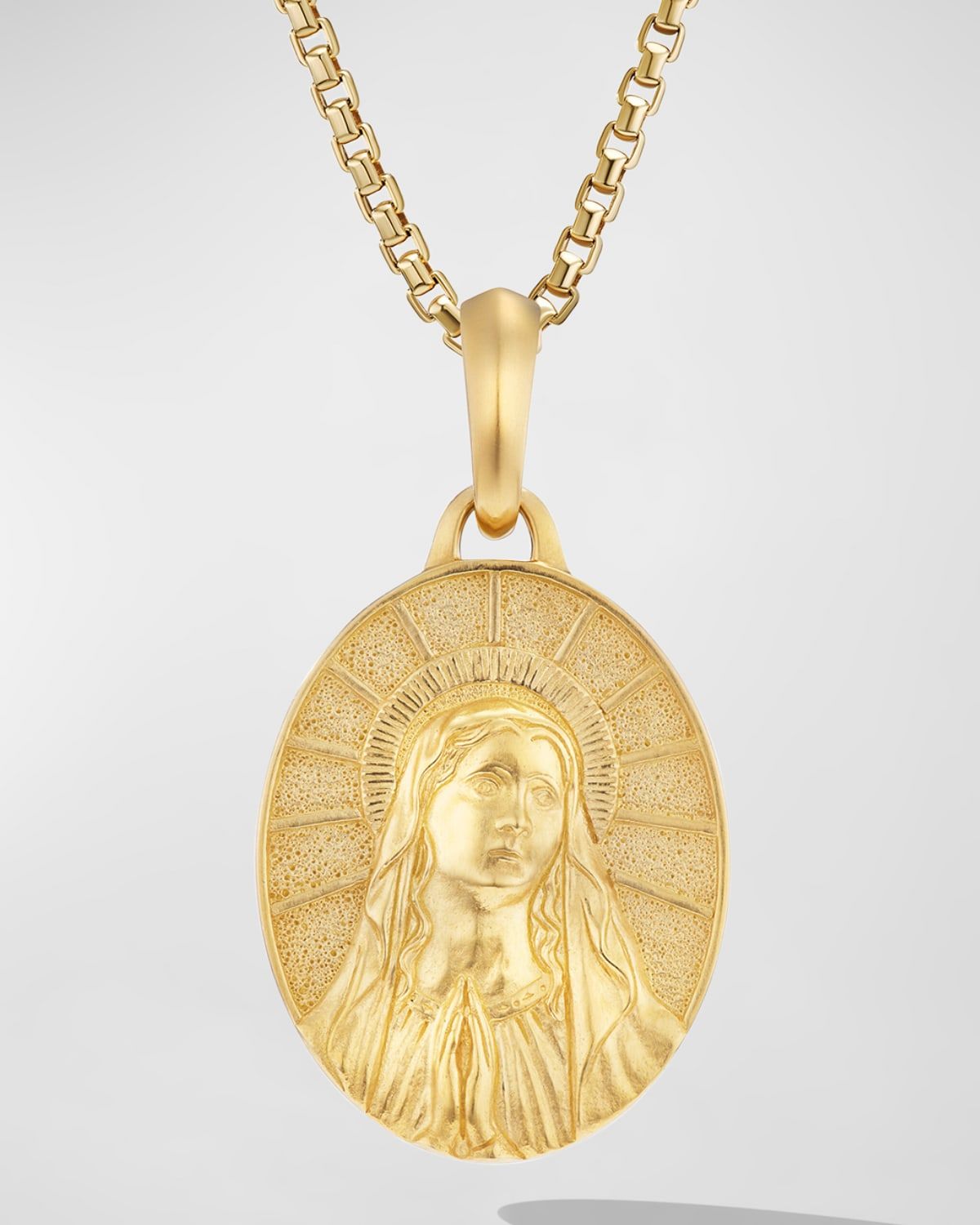 Men & apos;s Mary Pendant in 18K Gold, 30mm