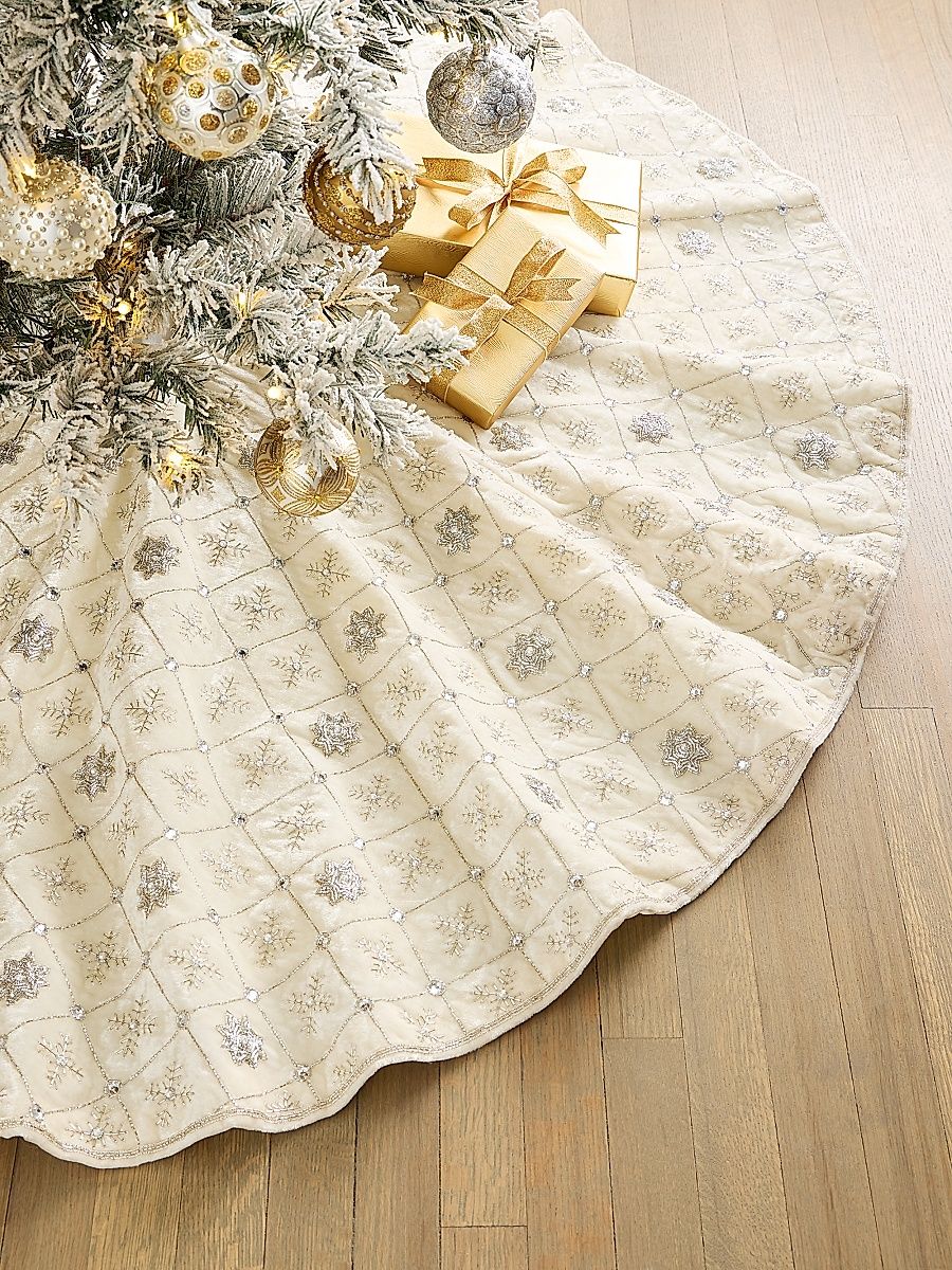 Sudha Pennathur Silver Snowfall Embellished Tree Skirt