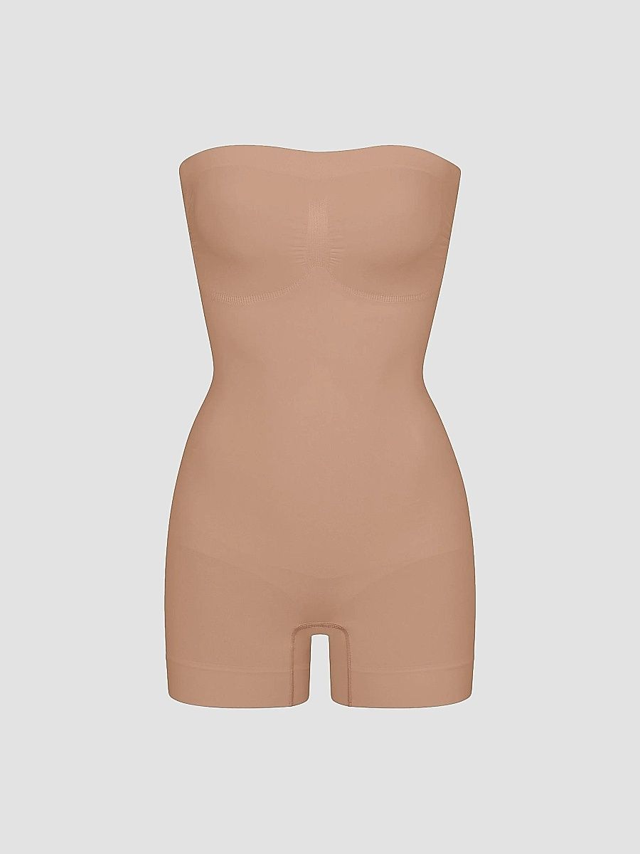 SKIMS Women's Seamless Sculpt Strapless Shortie Bodysuit - Sienna - Size XS