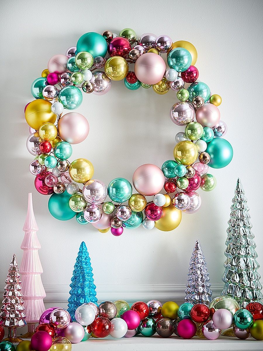 Merriment Glass Ornament Wreath