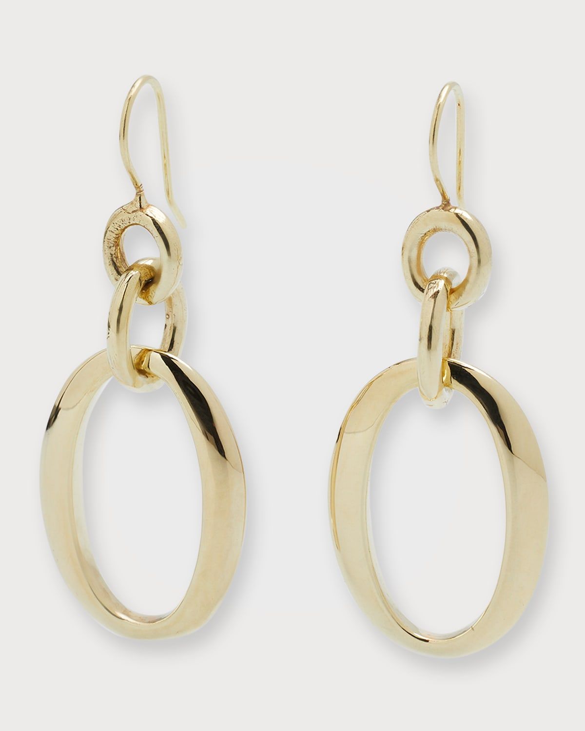 Short Oval Link Earrings in 18K Gold