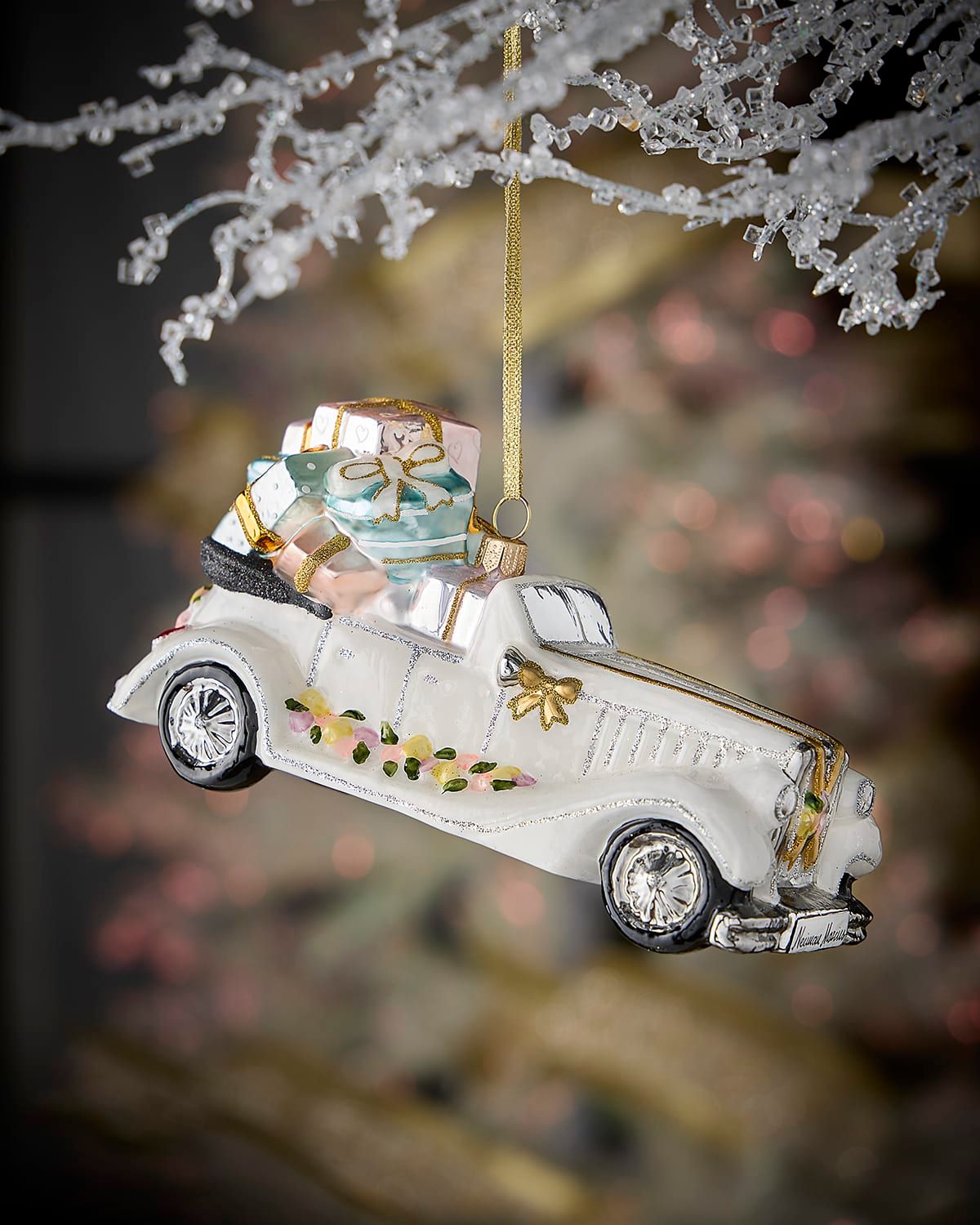 Vintage Wedding Car Ornament