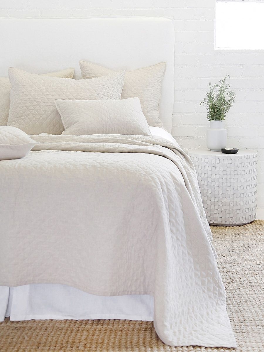 Hampton Linen Quilt - White - Size King