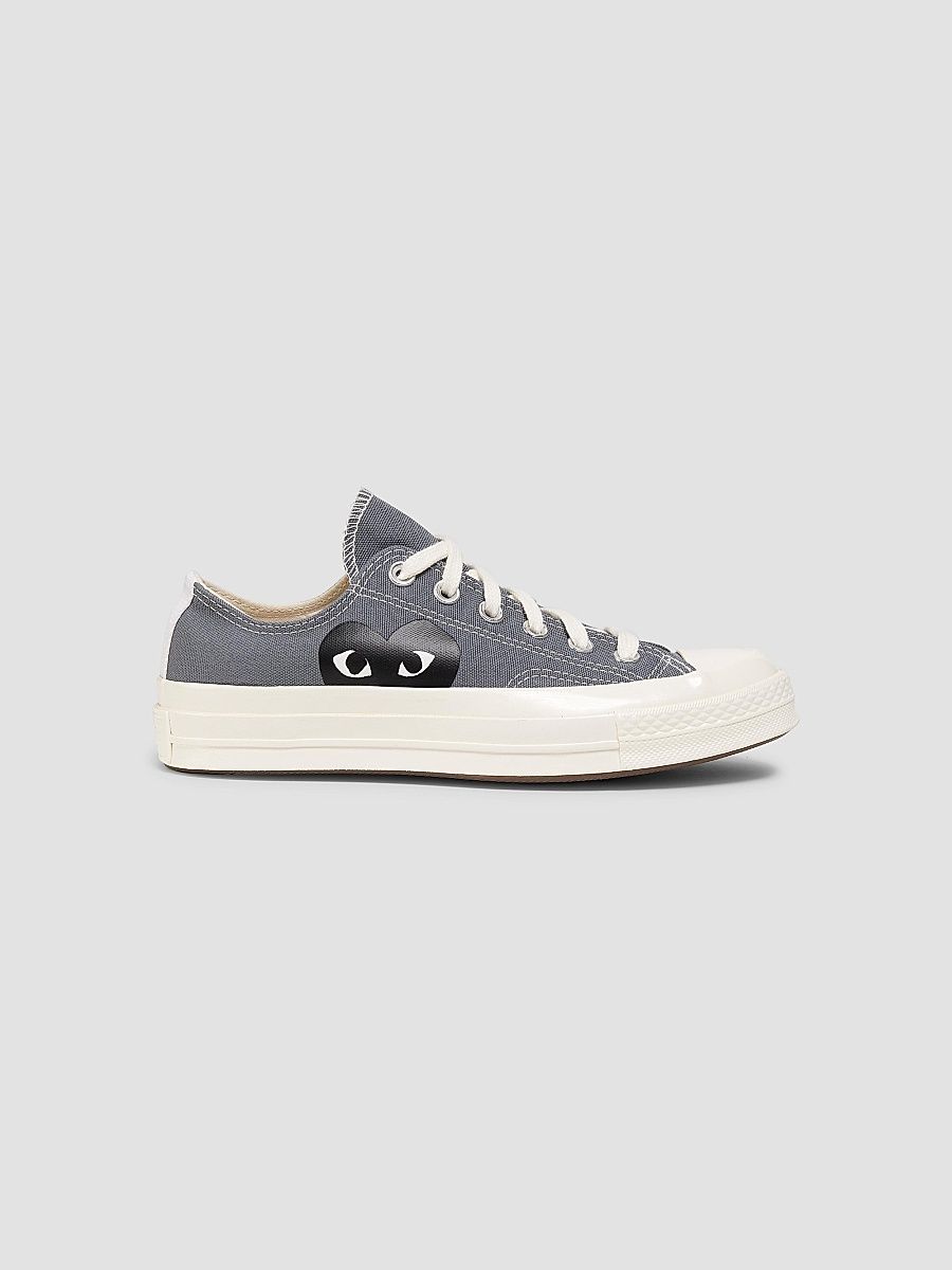 Women's CdG PLAY x Converse Women's's Chuck Taylor All Star Peek-A-Boo Low-Top Sneakers - Grey - Size 5