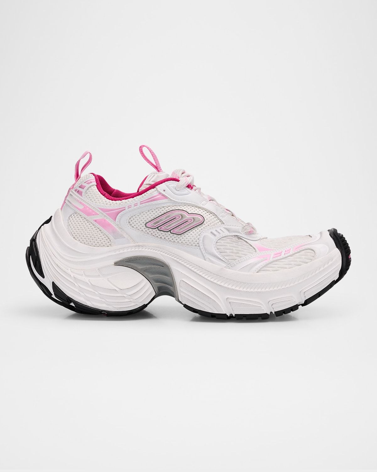 6XL Mesh Runner Sneakers