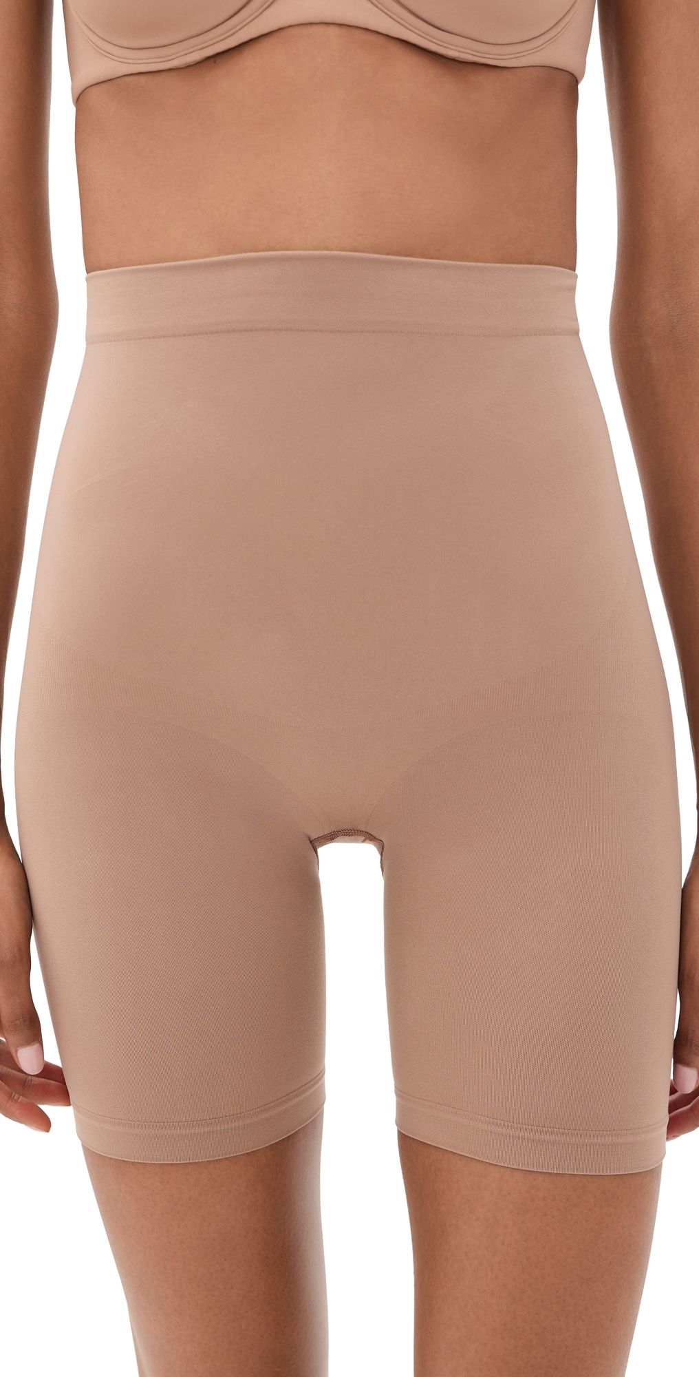 SKIMS Mid Thigh Shorts Sienna L