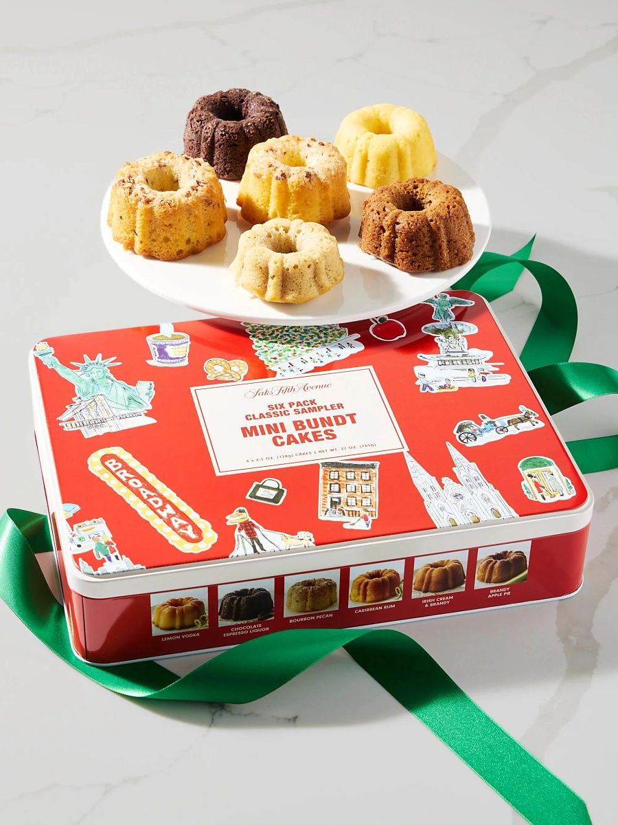 Saks Fifth Avenue 6-Pack Classic Sampler Mini Bundt Cakes