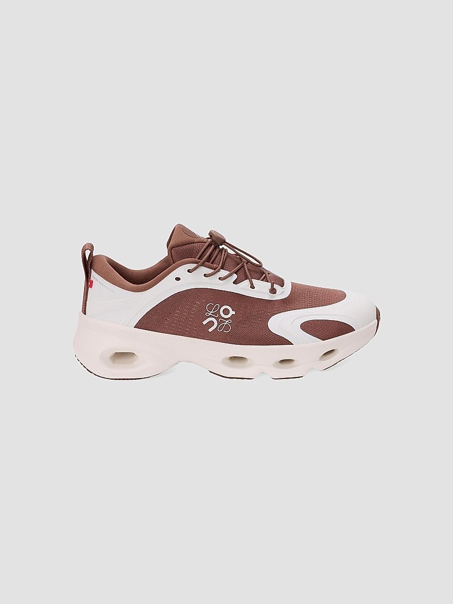 LOEWE Women's LOEWE x On. Cloudsolo Speed-Lace Sneakers - Taupe Eggshell - Size 12
