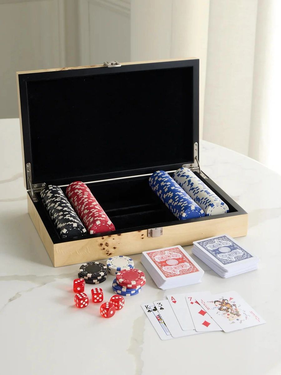 Tizo Burlwood 200-Chip Poker Set - Tan
