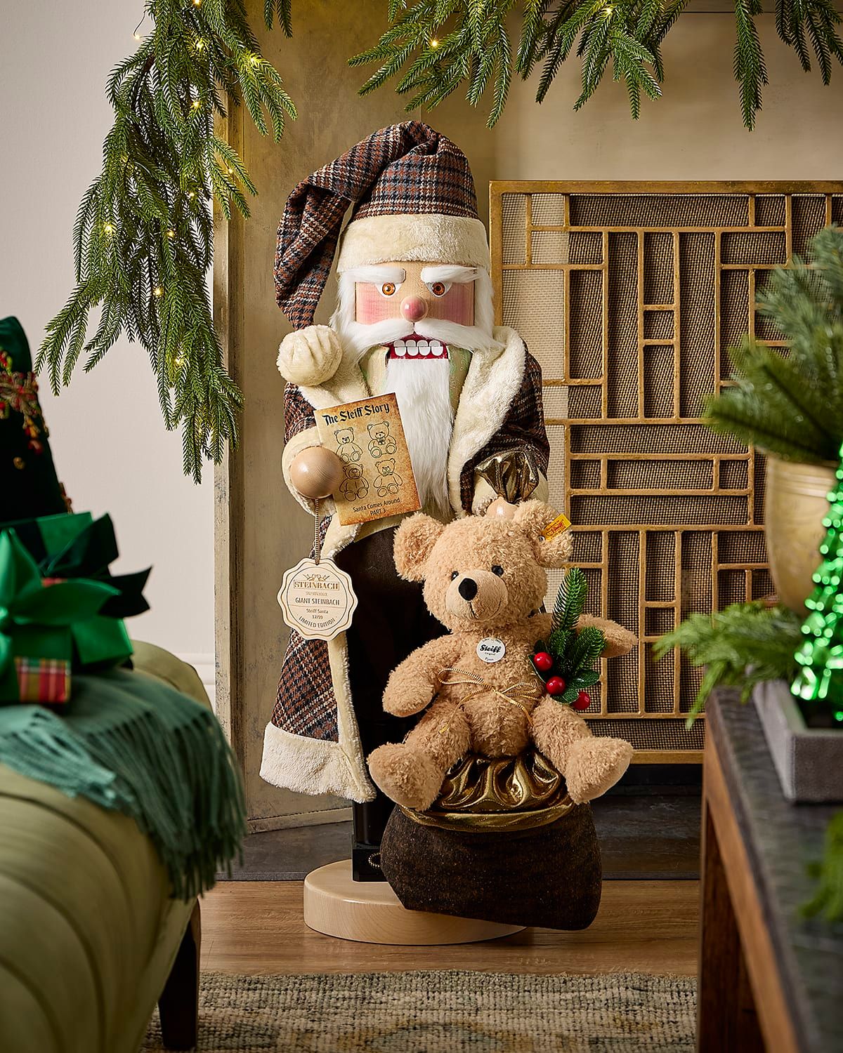 x Steiff Giant Steiff Santa Nutcracker