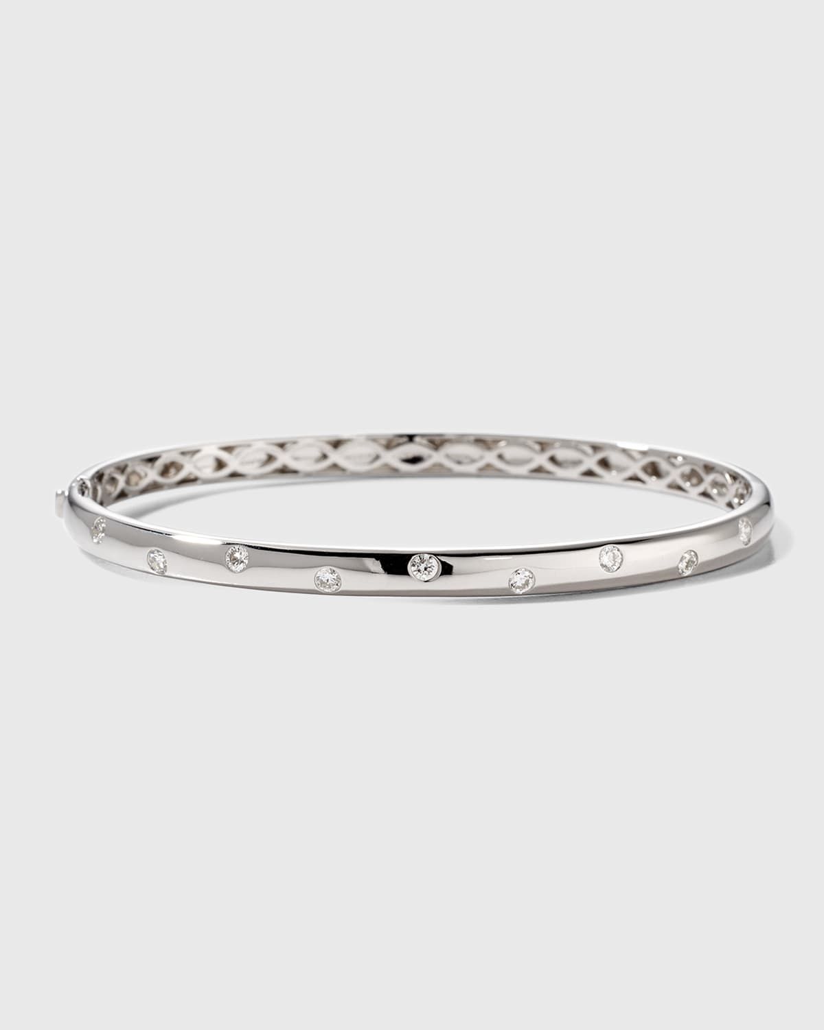 18K White Gold 9 Diamond Oval Shape Bangle