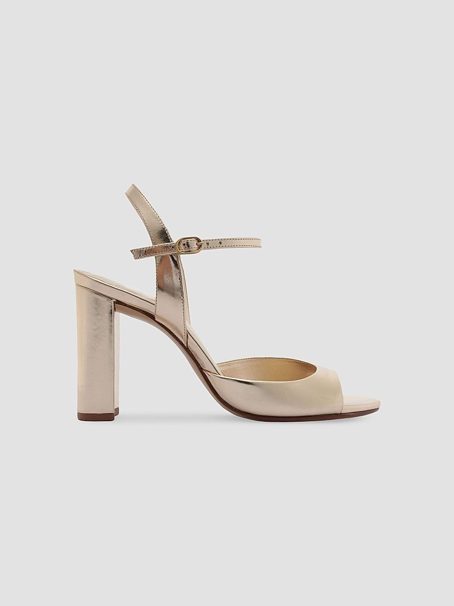 Women's Amy 90MM Metallic Leather Sandals - Golden - Size 8