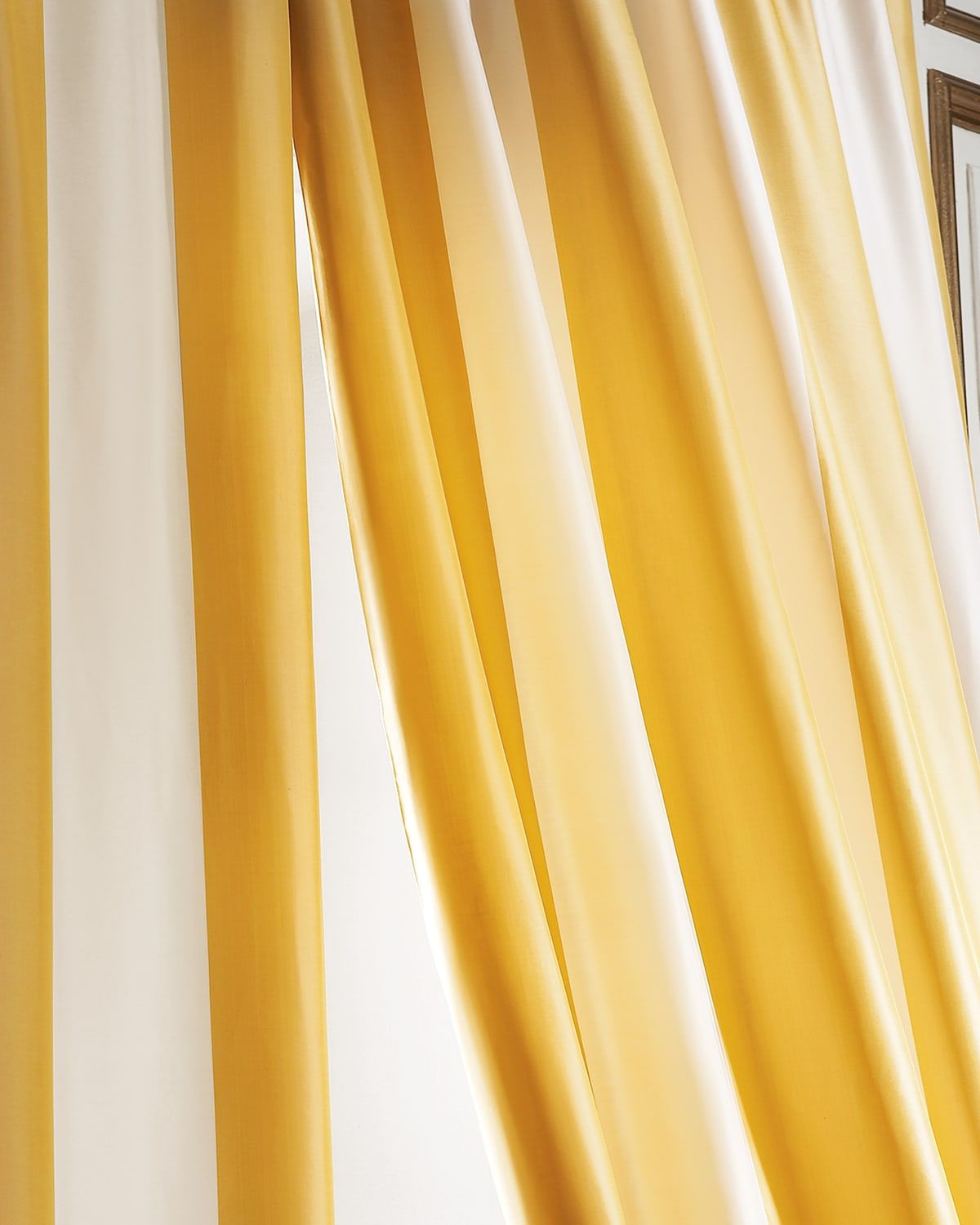 Each Hampton Curtain
