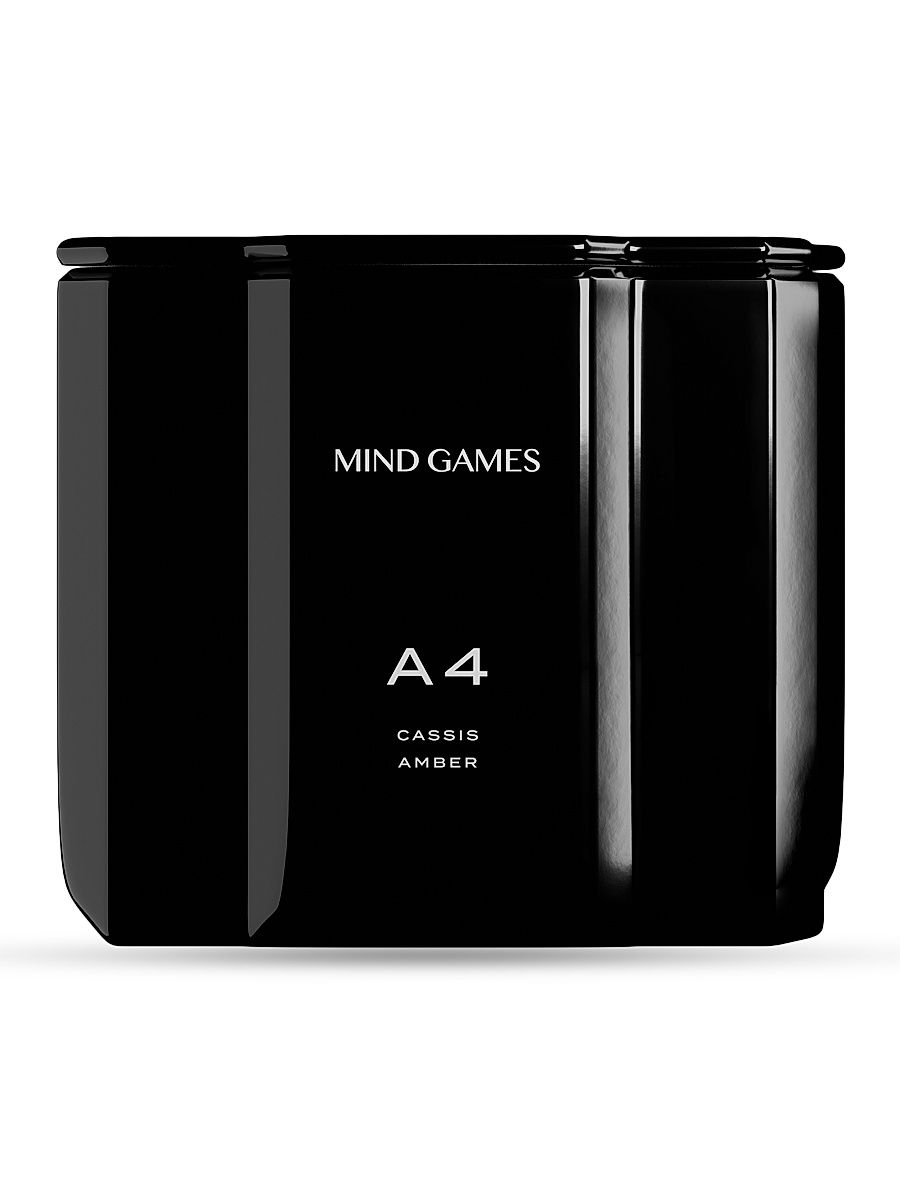MG A4- Black Queen Candle