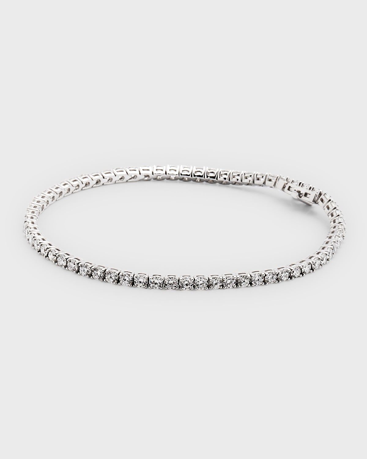 18K White Gold Diamond Tennis Bracelet, 3.90tcw, 7"L
