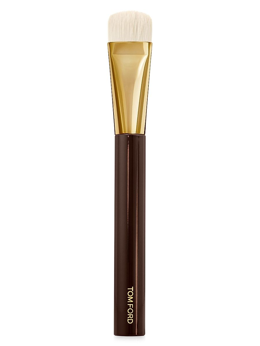Women's Shade and Illuminate Makeup Brush 04