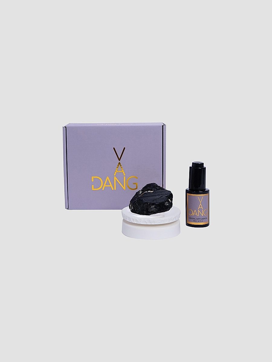Night Harvest Diffuser Oil & Tourmaline Crystal Meditation Set