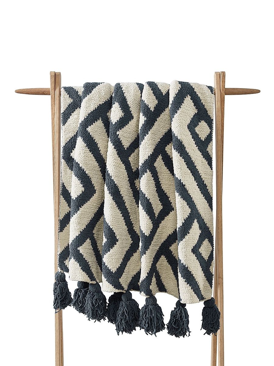 Maze Pom Pom Throw - Biscotti